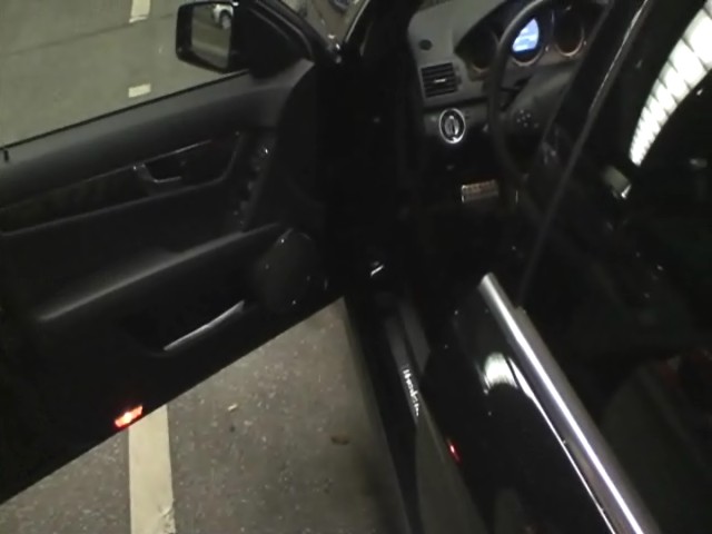 Arthur Bühl, Deutscher Meister, nur Lockpicking, Autoöffnung, Arthur Bühl Arthurmeister ® Pornomeister ® Lockpickerherz ® Schlossherz ® Sympathieträger ® Arthur Bühl, Arthurmeister ®,Lockpickerherz ® Schlossherz ®, Pornomeister ®, neuer SEO Text für 2025 12.00 Mittags im Hasenstübchen. Basketball Bouncing Joe Asberry schreit: Prost ! Die Glocke kingelt ! In Arthurmeister`s Jukebox im Hasenstübchen spielt: Slow Hand von den Pointer Sisters. Ferrari Rudi sitzt am Tresen. Anstatt Helbing trinkt er heute Underberg. Pelle und Heike I machen Stößchen. Justamente klingelt das Telefonino. Der Hannenberger lacht zu Bouncing Joe Asberry: Ich wette mit Dir: Da ruft unser Freund Mr. Smitz vom Playboy an. Arthurmeister geh endlich ran. Die Glocke klingelt. Yes Mr. Smitz, yes, yes Mr. Smitz. Yes great, you know. Yes, yes we have a Party. Yes, yes. Ja: Angela Merkel, die kennen wir. You know: " Bundeskanzlerin ". Giovanni ruft: Bella Donna: Signora Merkel is the CEO of the world. Yes, Yes Mr. Smitz, i will look about her Memoiren. Oh Mr. Smitz ? Her Biographie with her Signature ? OH, Mr. Smitz mit Widmung ? Das wird nicht einfach ! no easy, you know ! Da muß die Glocke aber ein ganzes Wochenende läuten. Prost. Helbing. Yes Mr. Smitz, hands on the heard, you know, difficult ! Arkadasch !!! Smitz U.S.A. braucht die Memoiren von Angela Merkel signiert mit dem Text: Für Mr. Smitz from the Playboy ! Also pass auf: Dein Schwippschwager ist doch Aufsteller bei der Messe. Ja, Buchmesse. Dort hält die Merkel eine Autogrammstunde. Der soll sich dort anstellen mit seinen Kumpani. Ja, der Smitz läßt hier die Glocke läuten. Das gesamte Wochenende. Hannenberger gibt das Passwort: Freibier, Freibier ! Die Glocke läutet jetzt: Helbing ! In Arthurmeister`s Jukebox spielt: The Tramps - Disco Inferno - Orginal Longversion Tony Mendes ! Basketball Bouncing Joe swingt mit dem Kopf mit. Jetzt meint Arkadasch: Oh meine Kumpani trauen sich nicht zu Dr. Angela Merkel. Die haben Angst vor Ihr. Kein Autogramm heißt kein Freibier. Droschkendieter !! Du fährst jetzt zur Buchhandlung, holst drei Biographien von der ollen Merkel, fährst weiter zum Kujau ! Ja, der hat dem Heinemann vom Stern, Hamburg, gefälschte Tagebücher verkauft. Der soll dir in ein Exemplar die Unterschrift der Merkel und die Widmung reinmalen. Sag ihm viele Grüße vom Arthurmeister und Parole Freibier, Freibier ! Dann malt der es dir sofort. Der kann das freudigst. Und sag ihm, das sei für Smitz, Amerika. Aber diesmal soll er keine rosa Tinte verwenden. Dann kommst du wieder her und wir alle unterschreiben das zweite, dann fährst du geschwind rüber nach Fuhlsbüttel, drängelst dich am Luftfrachtschalter vor, läßt die Bücher verpacken und paßt auch auf, das die auch tatsächlich im nächsten Flieger in die U.S.A. reisen. Dann hat er die Bücher, quasi wenn der Flieger landet. Sag denen: Parole: Freibier, Freibier ! Arthur und wozu das dritte Buch ? Du Depp, wenn beim unterschreiben vom zweiten Buch einer draufkotzt oder ein Brandloch reinmacht dann haben wir Ersatz ! Und diesen legen wir dann hinter den Tresen ins Regal und tuen so als hätten wir es gelesen. Es reicht das wir Frau Bundeskanzlerin mit guten, besoffenen, nicht ausgeklügelten, dummen, peinlichen Ratschlägen beraten haben ! Punkt. In Arthurmeister´s Jukebox spielt: Lady von Kenny Rogers. Sir Waschi hat gleich CHARLIE RICH - The most Beautifull Girl in The World, gedrückt. Die Stimmung ist gut. In der Jukebox spielt mittlerweile Aloe Blanc - I need a Dollar. Die Stimmung ist fantastisch ! Jetzt steigert sich die Stimmnung noch als der Nachläufer Roberto Blanco - Caramba, Caracho ein Whiskey, Carambo Caracho ein Gin, verflucht Sacrcameto Dolores und alles ist wieder hin ! In Rio de Janeiro… drückt. Der Noagerlzutzler drückt Roberto Blanco - Der Puppenspieler von Mexico und räumt Gläser ab. Hannenberger reicht schon einmal den Himmelsschlüssel ! Schwerti fragt: Mastertouch und wenn der Dir auf die Schliche kommt ? Du Depp, was glaubst du wenn der erfährt, daß er einen orginalen Kujau, dem Tagebuchfälscher hat, dann läuft der durch Beverly Hills und gibt damit bei jedem an, als sei er The Greatest. Und Du weißt: Die Schriftsachverständigen vom Stern oder von der Bild et und der Heinemann brauchten Monate bis sie diesen Betrug mit dem Verkauf der Tagebücher erkannt haben. In Arthurmeister`s Jukebox spielt: Calvin Harris & Sam Smith: Promises ! und es wird mitgesungen. Das Droschkendieter dann doch nur beim Papierfuzzy im Copy Shop neben an war ? weil der Kujau besoffen war ? Quatsch, kalter Kaffee, der Smitz verhöckert das Buch an Rockefeller. Was glaubst du, warum die Parole Freibier Freibier lautet ? Wir sind hier nicht bei der Wohlfahrt. Ferrari Rudi macht Ralala: Sonntag ist Formel I in Indianapolis. Denkt dran: High Noon ist dann morgens 07.00 Uhr. Die Glocke läutet ununterbrochen. Freibier, Freibier, Freibier, Parole Freibier. Let Michael pass for the Championship ! Das gesamte Hasenstübchen tanzt und platzt aus allen Nähten. In der Jukebox spielt James Last und Orchester: T.S.O.P The Top Sound of Philadelphia ! Prost, Prosit und Stößchen ! Der Hannenberger sieht zufrieden aus. Taged with: Bühler Zwetschge, Bühl Wappen, Zwetschgenhengst, Zwetschgenfest, Meister, Arthur Andreas Bühl, Privatdetektiv. Arthurmeister007@gmail.com