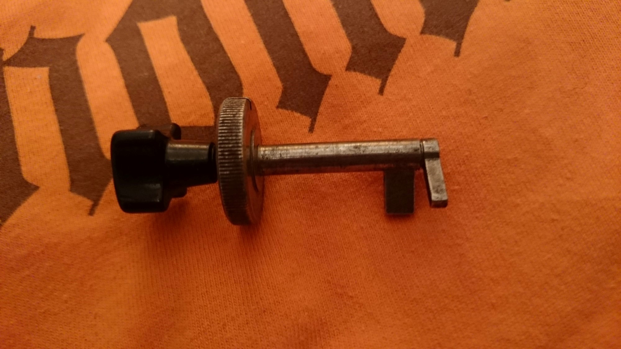 Ersatzseo Bild Friseur Flickr: Bühl, Arthur, Jahrgang 1961, Made in Germany, Detektiv or Private Investigator how Mr. Smitz from the PLAYBOY, Beverly Hills, say`s: Yes Mr. Smitz i will send you the Photo Arthurmeister`s F1 Jacket for your Leporello US. to your E - Mail Mr.Smitz@Mr.Smitz.us. Ok, Mr. Smitz. Mr. Smitz do you know what Google Earth is ? Take BÜHL Arthur, only by Google Earth, you know ? have done it ? Yes Google will show you my Panel superfast. Cool, Arthurmeister, cool. Yes Mr. Smitz, this can i do for you too ! Yes with SEO. Yes with Ballon D`Or from Lockpicking. Yes, yes, i have Arkadasch erklärt, sein Erikli pasta is not so genial. Der beste Zwetschgenkuchen, you know, plum tart, is from the Stadt Bühl. Not laughing in the USA. Bühl is a City like my Name. And the People in this City called it: Zwetschgendatschi ! you know. This is the world best plumcake. Yes Datschi ! Yes, Stadt Bühl is near Baden - Baden, the Casino, you know ! Yes. Baden-Württemberg. Black Forest, you know ! You must know there is since 1927 the traditionell Zwetschgenfest. And there ist the Zwetschgenkönigin ! Mr. Smitz, my Ur Ur Ur Ur Grandfather is born in Bühl. My Great Grand Grand Mother where also born in the town Bühl. Their profession was Zwetschgenpicker. Not Lockpicker, Zwetschgen / Plum Picker. And Rüttler. Oh, really ! Yes, Yes. And since this time the name of the family Bühl from the Stadt Bühl is: Yes you know - Buehl. Yes i will give Greetings from you to Mrs. Friede Springer from the Newspaper BILD et. Yes, the Elbphilharmonie is in Betrieb. OH, Mr. Smitz, greeting´s to you from Joe Asbbery, NBA, you know, our bouncing Joe. Tomorrow we will meet us in the Hasenstübchen, our Rabbit Hall. For Lockpicking und Beer. Call you. Parole Emil ! Not E-Mail. Provided by www.Arthur-Bühl.de and www.Arthurmeister.de In der Vitrine von Arthur Andreas Bühl, Arthurmeister sind Schlösser, Padlocks, von ABUS, Master, BKS, CES, DOM, EVVA, Assa Abloy, Z Ikon, Kaba, Keso, ASSA, Winkhaus, Wilka, Trelock, Schmelting, Bode Panzer, Ancor Las, Drumm Geminy, Xylock, SEA, Medeco, Mul-T-Lock, Cut away, ABUS Granit, Pfaffenhain, E*S, ESS, Nemef, BAB, Babelsberg, Stasi, Diskus, WMF, Tesa, Vachette, Cisa, Wally, Rielda, Mottura, Viro, FAI, GeGe, Fichet, Bode Panzer, Tresor, Bramah, Protector, Braun`s Patent, Walomatus, Arolds, Combination Lock, Yale, Master, American Lock, Tubular, China, Indien, Aligarh, Nepal, Thailand, Zahlenschlösser, Himmelsschlüssel und noch vieles mehr, vorhanden. Alle Schliesszylinder sind Übungsmaterial für das Lockpicking. Schlagschlüssel sind auch dabei. Das Wappen Bühl ist angebracht. Die Fahne hängt im Hasenstübchen. Arthurmeister`s Jukebox by YouTube spielt Pointer Sisters: Slow Hand, Arthurmeister with the Mastertouch ! ♥ SEO für heute: Parole Emil ! Bühl Art. Arthur A. Bühl. Der Sympathieträger ist in Stuttgart, Baden - Württemberg geboren. Der Detektiv lebt in HAM. H1 Text der SEO schreibt: 𝔄𝔯𝔱𝔥𝔲𝔯 𝔅ü𝔥𝔩, 𝔄𝔯𝔱𝔥𝔲𝔯𝔪𝔢𝔦𝔰𝔱𝔢𝔯 ® Bühl, Arthur, Jahrgang 1961, Made in Germany, Detektiv or Private Investigator how Mr. Smitz from the PLAYBOY, Beverly Hills, say`s. Yes Mr. Smitz i will send you the Photo Arthurmeister`s F 1, Jacket for your LeporelloUS. to your E - Mail Mr.Smitz@Mr.Smitz.us. Ok, Mr. Smitz. Mr. Smitz do you know what Google Earth is ? Take BÜHL Arthur, only by Google Earth, you know ? have done it ? Yes Google will show you my Panel superfast. Cool, Arthurmeister, cool. Yes Mr. Smitz, this can i do for you too ! Yes with SEO. Yes, yes, i have Arkadasch erklärt, sein Erikli pasta is not so genial. Der beste Zwetschgenkuchen, you know plum tart, is from the Stadt Bühl. Not laughing in the USA. Bühl is a City like my Name. And the People in this City called it: Zwetschgendatschi ! you know. This is the world best plumcake. Yes Datschi. Yes, Stadt Bühl is near Baden - Baden, the Casino, you know ! Yes. Baden-Württemberg. You must know there is since 1927 the traditionell Zwetschgenfest. And there ist the Zwetschgenkönigin ! Mr. Smitz, my Ur Ur Ur Ur Grandfather is born in Bühl. My Great Grand Grand Mother where also born in the town Bühl. Their profession was Zwetschgenpicker. Not Lockpicker, Zwetschgen / Plum Picker. And Rüttler. Oh, really ! Yes, Yes. And since this time the name of the family Bühl from the Stadt Bühl is: Yes you know - Buehl. Yes i will give Greetings from you to Mrs. Friede Springer from the Newspaper BILD et. Yes, the Elbphilharmonie is in Betrieb. OH, Mr. Smitz, greeting´s to you from Joe Asbbery, NBA, you know. Tomorrow we will meet us in the Hasenstübchen, our Rabbit Hall. For Lockpicking und Beer. Call you. Parole Emil ! H1 Text der SEO schreibt weiter: 𝔄𝔯𝔱𝔥𝔲𝔯 𝔅ü𝔥𝔩, 𝔄𝔯𝔱𝔥𝔲𝔯𝔪𝔢𝔦𝔰𝔱𝔢𝔯® Herr Arthur Bühl, kritischer Detektiv aus der Hansestadt Hamburg, bereitet sich auf ein Interview mit der BILD et vor. Bei Babsi und Gina in Fuhlsbüttel wird ihm zuvor der Vokuhila geschnitten. Herr Arthur Bühl wurde schon in der BILD et als " Herr der Schlösser " beschrieben. " Ein bisschen Ruhe bitte " schreibt Jan Freitag von der TAZ. Er erwähnt auch eine Mustertür by Wendt. Es wird darin herumgeprökelt. Selbst Arthur Bühl, der weltbeste aus dem Lockpicker Mekka Hamburg, betreibt pures Understatement, weil er sein Schloss in nur 20 Sekunden " geknackt " hat. Charles Graeber von der Wired.com beschreibt in seinem Artikel Master Lock - Pickers do bottle Arthur Bühl " The Master of the Universe ", Arthur Bühl a private Detective of Germany open locks. Bühl`s Fabio - the - Barbarian Look stands out. He wins the Dutch Open and is now Master of the Universe. The people cry: " Arthurmeister ! booms Arthurmeister ". Mark Webber Tobias, the Author of Locks, Safes, and Security, a Police Reverence, say: Arthurmeister, that ist beautyful. " Open ! " sagt Arthurmeister ", offen ist gut, schneller offen ist besser ". " Beer !" Arthurmeister booms back and a new Champion is born. Die Welt berichtet: " Die Kunst, Schlösser ohne Schlüssel zu öffnen ". Vereinsmitbegründer und Vizepräsident Arthur Bühl trägt seine Leidenschaft schon auf der Krawatte. Sie ist rot mit gelben Schlüsseln drauf. Intern wird er ehrfürchtig " Meister Arthur " gerufen. Er hat es zum siebenfachen Deutschen Meister in verschiedenen Disziplinen geschafft. Er pickt seit der Kindheit. Sein erstes Trainingsobjekt war sein Spardosenschloss - Ein klassischer Einstieg… . Die Slate berichtet über Arthur Bühl als Lockpicking Legend. Es gibt einen Artikel Tool for Picking and Decoding by Stasi, CCC, Vortrag Berlin. Amateur Hour berichtet: Arthurmeister has " The Master Touch ". Bei den Kaba Day `s im Europa Park Rust schreibt die Pressebox: auf großes Interesse der Teilnehmer stieß auch die praktische Vorführung von Steffen Wernéry und Arthur Bühl, die gängige mechanische Schließzylinder ohne Schlüssel zerstörungsfrei öffnen. Meist in Sekundenschnelle. Auch die Chemnitzer Zeitung " Freie Presse " hat über das Lockpicking und Arthur Andreas Bühl alias Arthurmeister berichtet. Dwight Perry schreibt: Arthur Bühl has good hands ! In der Philalocksmith wird Arthur Bühl auch als Lockpicking Legend betitelt. Es gibt auch einen Beitrag, 360 Meridianos. In der Datenschleuder, CCC, wurde über ihn als Sympathieträger berichtet. Veröffentlicht unter dem verifizierten Linkedin Profil Arthur Bühl, Arthurmeister®, Xing, Google Panel, Twitter X. In der Vitrine von Arthur Andreas Bühl, Arthurmeister® sind Schlösser, Padlocks, von ABUS, BKS, CES, DOM, EVVA, Assa Abloy, Z Ikon, Kaba, Keso, ASSA, Winkhaus, Wilka, Trelock, Schmelting, Bode Panzer, Ancor Las, Drumm Geminy, Xylock, SEA, Medeco, Mul-T-Lock, Cut away, ABUS Granit, Pfaffenhain, E*S, ESS, Nemef, BAB, Babelsberg, Stasi, Diskus, WMF, Tesa, Noch, Vachette, Cisa, Wally, Rielda, Mottura, Viro, FAI, GeGe, Fichet, Bode Panzer, Tresor, Bramah, Protector, Braun`s Patent, Walomatus, Arolds, Combination Lock, Yale, Master, American Lock, Tubular, China, Indien, Aligarh, Nepal, Thailand, Zahlenschlösser, Himmelsschlüssel und noch vieles mehr, vorhanden. Alle Schliesszylinder sind Übungsmaterial für das Lockpicking. Schlagschlüssel und so vieles mehr, sind auch dabei. Auch der Sputnik. Verschlagwortet mit: ♥ Vokuhila, Friseur ♥ Schwäbischer Hengst, Zwetschgen Heini, Bühl er, Zwetschge, Google Earth, Mittelpunkt der Welt, Martinameisterin, Cartomanze, Scholischek, " HIGH NOON ! ". ♥ Parole Emil ! SEO NEU Twitter X 11.06.24 Bilder Budeg ( Bold serif ) Arthur Andreas Bühl, Detektiv, made in Germany, born 1961 in Stuttgart, Baden - Württemberg, living in HAM, Im Dienste der Wahrheitsfindung unterwegs, betreibt in seiner Freizeit Lockpicking aus Leidenschaft. Der mehrfache Deutsche Meister wird in der WIRED als " Master of the Universe " betitelt. In der BILD et ist der Artikel " Herr der Schlösser " abgedruckt. Im Hasenstübchen - Fuhlsbüttel, am Hasenberge, Santa Fu, wird gefeiert. Arthurmeister® stellt seinen Leporello " Der Aufmacher " vor. Der Stammtisch grölt " OFFEN ". Scholischek, Rudi, Heike I, Noagerlzutzler, Arthur und Joe Asberry, der alte NBA ler, prosten sich zu. Arthurmeister`s Jukebox auf YouTube spielt Pointer Sisters - Slow Hand ! ♥ Beim Tanzen ruft die Cartomanze " Ey du Sympthieträger ♥, komm mal her " ! SEO für heute: DETEKTIV, Arthur Bühl, Lockpicker, Deutscher Meister, pickt ABUS Padlock. 𝐀𝐫𝐭𝐡𝐮𝐫 𝐀. 𝐁ü𝐡𝐥, 𝐃𝐞𝐭𝐞𝐤𝐭𝐢𝐯, 𝐦𝐚𝐝𝐞 𝐢𝐧 𝐆𝐞𝐫𝐦𝐚𝐧𝐲, 𝐛𝐨𝐫𝐧 𝟏𝟗𝟔𝟏 𝐢𝐧 𝐒𝐭𝐮𝐭𝐭𝐠𝐚𝐫𝐭, 𝐁𝐚𝐝𝐞𝐧 - 𝐖ü𝐫𝐭𝐭𝐞𝐦𝐛𝐞𝐫𝐠, 𝐥𝐢𝐯𝐢𝐧𝐠 𝐢𝐧 𝐇𝐀𝐌, 𝐈𝐦 𝐃𝐢𝐞𝐧𝐬𝐭𝐞 𝐝𝐞𝐫 𝐖𝐚𝐡𝐫𝐡𝐞𝐢𝐭𝐬𝐟𝐢𝐧𝐝𝐮𝐧𝐠 𝐮𝐧𝐭𝐞𝐫𝐰𝐞𝐠𝐬, 𝐛𝐞𝐭𝐫𝐞𝐢𝐛𝐭 𝐢𝐧 𝐬𝐞𝐢𝐧𝐞𝐫 𝐅𝐫𝐞𝐢𝐳𝐞𝐢𝐭 𝐋𝐨𝐜𝐤𝐩𝐢𝐜𝐤𝐢𝐧𝐠 𝐚𝐮𝐬 𝐋𝐞𝐢𝐝𝐞𝐧𝐬𝐜𝐡𝐚𝐟𝐭. 𝐃𝐞𝐫 𝐦𝐞𝐡𝐫𝐟𝐚𝐜𝐡𝐞 𝐃𝐞𝐮𝐭𝐬𝐜𝐡𝐞 𝐌𝐞𝐢𝐬𝐭𝐞𝐫 𝐰𝐢𝐫𝐝 𝐢𝐧 𝐝𝐞𝐫 𝐖𝐈𝐑𝐄𝐃 𝐚𝐥𝐬 " 𝐌𝐚𝐬𝐭𝐞𝐫 𝐨𝐟 𝐭𝐡𝐞 𝐔𝐧𝐢𝐯𝐞𝐫𝐬𝐞 " 𝐛𝐞𝐭𝐢𝐭𝐞𝐥𝐭. 𝐈𝐧 𝐝𝐞𝐫 𝐁𝐈𝐋𝐃 𝐞𝐭 𝐢𝐬𝐭 𝐝𝐞𝐫 𝐀𝐫𝐭𝐢𝐤𝐞𝐥 " 𝐇𝐞𝐫𝐫 𝐝𝐞𝐫 𝐒𝐜𝐡𝐥ö𝐬𝐬𝐞𝐫 " 𝐚𝐛𝐠𝐞𝐝𝐫𝐮𝐜𝐤𝐭. 𝐈𝐦 𝐇𝐚𝐬𝐞𝐧𝐬𝐭ü𝐛𝐜𝐡𝐞𝐧 - 𝐅𝐮𝐡𝐥𝐬𝐛ü𝐭𝐭𝐞𝐥, 𝐚𝐦 𝐇𝐚𝐬𝐞𝐧𝐛𝐞𝐫𝐠𝐞, 𝐒𝐚𝐧𝐭𝐚 𝐅𝐮, 𝐰𝐢𝐫𝐝 𝐠𝐞𝐟𝐞𝐢𝐞𝐫𝐭. 𝐀𝐫𝐭𝐡𝐮𝐫𝐦𝐞𝐢𝐬𝐭𝐞𝐫® 𝐬𝐭𝐞𝐥𝐥𝐭 𝐬𝐞𝐢𝐧𝐞𝐧 𝐋𝐞𝐩𝐨𝐫𝐞𝐥𝐥𝐨 " 𝐃𝐞𝐫 𝐀𝐮𝐟𝐦𝐚𝐜𝐡𝐞𝐫 " 𝐯𝐨𝐫. 𝐃𝐞𝐫 𝐒𝐭𝐚𝐦𝐦𝐭𝐢𝐬𝐜𝐡 𝐠𝐫ö𝐥𝐭 " 𝐎𝐅𝐅𝐄𝐍 ". 𝐒𝐜𝐡𝐨𝐥𝐢𝐬𝐜𝐡𝐞𝐤, 𝐑𝐮𝐝𝐢, 𝐇𝐞𝐢𝐤𝐞 𝐈, 𝐍𝐨𝐚𝐠𝐞𝐫𝐥𝐳𝐮𝐭𝐳𝐥𝐞𝐫, 𝐀𝐫𝐭𝐡𝐮𝐫 𝐮𝐧𝐝 𝐉𝐨𝐞 𝐀𝐬𝐛𝐞𝐫𝐫𝐲, 𝐝𝐞𝐫 𝐚𝐥𝐭𝐞 𝐍𝐁𝐀 𝐥𝐞𝐫, 𝐩𝐫𝐨𝐬𝐭𝐞𝐧 𝐬𝐢𝐜𝐡 𝐳𝐮. 𝐀𝐫𝐭𝐡𝐮𝐫𝐦𝐞𝐢𝐬𝐭𝐞𝐫`𝐬 𝐉𝐮𝐤𝐞𝐛𝐨𝐱 𝐚𝐮𝐟 𝐘𝐨𝐮𝐓𝐮𝐛𝐞 𝐬𝐩𝐢𝐞𝐥𝐭 𝐏𝐨𝐢𝐧𝐭𝐞𝐫 𝐒𝐢𝐬𝐭𝐞𝐫𝐬 - 𝐒𝐥𝐨𝐰 𝐇𝐚𝐧𝐝 ! ♥ 𝐁𝐞𝐢𝐦 𝐓𝐚𝐧𝐳𝐞𝐧 𝐫𝐮𝐟𝐭 𝐝𝐢𝐞 𝐂𝐚𝐫𝐭𝐨𝐦𝐚𝐧𝐳𝐞 " 𝐄𝐲 𝐝𝐮 𝐒𝐲𝐦𝐩𝐭𝐡𝐢𝐞𝐭𝐫ä𝐠𝐞𝐫 ♥, 𝐤𝐨𝐦𝐦 𝐦𝐚𝐥 𝐡𝐞𝐫 " ! 𝐒𝐄𝐎 𝐟ü𝐫 𝐡𝐞𝐮𝐭𝐞: 𝐃𝐄𝐓𝐄𝐊𝐓𝐈𝐕, 𝐀𝐫𝐭𝐡𝐮𝐫 𝐁ü𝐡𝐥, 𝐋𝐨𝐜𝐤𝐩𝐢𝐜𝐤𝐞𝐫, 𝐃𝐞𝐮𝐭𝐬𝐜𝐡𝐞𝐫 𝐌𝐞𝐢𝐬𝐭𝐞𝐫, 𝐩𝐢𝐜𝐤𝐭 𝐀𝐁𝐔𝐒 𝐏𝐚𝐝𝐥𝐨𝐜𝐤. 𝗩𝗲𝗿𝘇𝘄𝗲𝘁𝘀𝗰𝗵𝗴𝗲𝘁 𝗺𝗶𝘁: 𝔄𝔯𝔱𝔥𝔲𝔯 𝔅ü𝔥𝔩, 𝗔𝗿𝘁𝗵𝘂𝗿𝗺𝗲𝗶𝘀𝘁𝗲𝗿, 𝗥𝗮𝘂𝗰𝗵𝗲𝗿, 𝗥𝗼𝘁𝗵 - 𝗛ä𝗻𝗱𝗹𝗲, 𝗦𝘁𝗮𝗱𝘁 𝗟𝗮𝗵𝗿, 𝗕ü𝗵𝗹, 𝗦𝗰𝗵𝘄𝗮𝗿𝘇𝘄𝗮𝗹𝗱, 𝗕𝗹𝗮𝗰𝗸𝗳𝗼𝗿𝗲𝘀𝘁, 𝗥𝗼𝘁𝗸ä𝗽𝗽𝗰𝗵𝗲𝗻 𝘆𝗼𝘂 𝗸𝗻𝗼𝘄 𝗠𝗿. 𝗦𝗺𝗶𝘁𝘇, 𝗦𝗼𝗿𝘁𝗲 𝗦𝗰𝗵𝘄ä𝗯𝗶𝘀𝗰𝗵𝗲𝗿𝗵𝗲𝗻𝗴𝘀𝘁.𝗱𝗲 𝗶𝘀 𝗴𝗿𝗼ß𝗳𝗿𝘂𝗰𝗵𝘁𝗶𝗴 𝘂𝗻𝗱 𝘀ü𝘀𝘀. ♥ 𝗡𝗼, 𝗼𝗻𝗹𝘆 𝘄𝗼𝗺𝗮𝗻 𝗵𝗮𝘀 𝗣𝗳𝗹𝗮𝘂𝗺𝗲𝗻 ♥ 𝗞𝗹𝗲𝗶𝗻𝘁𝗶𝗲𝗿𝘇ü𝗰𝗵𝘁𝗲𝗿𝘃𝗲𝗿𝗲𝗶𝗻. 𝗗𝗶𝗲 𝗘 - 𝗠𝗮𝗶𝗹 𝗹𝗮𝘂𝘁𝗲𝘁: 𝗔𝗿𝘁𝗵𝘂𝗿𝗺𝗲𝗶𝘀𝘁𝗲𝗿@𝗔𝗿𝘁𝗵𝘂𝗿𝗺𝗲𝗶𝘀𝘁𝗲𝗿.𝗱𝗲 𝗗𝗶𝗲 𝗘 - 𝗠𝗮𝗶𝗹 𝗹𝗮𝘂𝘁𝗲𝘁: 𝗔𝗿𝘁𝗵𝘂𝗿𝗔𝗻𝗱𝗿𝗲𝗮𝘀𝗕𝘂𝗲𝗵𝗹@𝗔𝗿𝘁𝗵𝘂𝗿𝗔𝗻𝗱𝗿𝗲𝗮𝘀𝗕𝘂𝗲𝗵𝗹.𝗱𝗲 KI-Worldwide.de Osintgeister SEO-Geister Double Brain KI by Arthur A. BÜHL SEO neu Linkedin Arthur A. Bühl, Made in Germany, born 1961 in Stuttgart, arbeitet seit 40 Jahren als Privatdetektiv und lebt in Hamburg. Er ist als Detektiv Mitglied in nationalen und internationalen Berufsverbänden. Unter dem Künstlernamen " Arthurmeister " erklärt Arthur Bühl Lockpicking; das zerstörungsfreie öffnen von Schlössern und Schließzylindern. Der Ehrenkodex lautet: Öffne nur deine eigenen Schlösser. Fremde Schlösser dürfen nur mit Einwilligung des Eigentümers geöffnet werden. Herr Bühl wurde schon als Schlossknacker bezeichnet. Dies ist natürlich Quatsch, denn wenn man z.B. ein Vorhangschloss knackt, so ist es kaputt und die Wettbewerber und Lockpickerkollegen können nicht mehr daran üben. Knacker benutzen einen Kuhfuß. Der mehrfache Deutsche Meister dagegen ein Pickset und es gilt: " Offen ist gut, schneller Offen ist besser ". Von der Zeitschrift " Wired " wurde Arthurmeister als Master of the Universe, betitelt. Viel Spaß und Erfolg beim Üben. SEO für heute: Parole Emil ! Arthur Bühl, Sympathieträger.com, Präsident Pornomeister SARL. Die Anschrift lautet: Arthur A. Bühl, Postfach 605 145, 22 246 Hamburg. SEO NEU geändert Arthur Bühl, Arthur Andreas Bühl, Made in Germany, born 1961 in Stuttgart, arbeitet seit 40 Jahren als Privatdetektiv und lebt in Hamburg. Er ist als Detektiv Mitglied in nationalen und internationalen Berufsverbänden. Unter dem Künstlernamen " Arthurmeister " erklärt Arthur Bühl Lockpicking; das zerstörungsfreie öffnen von Schlössern und Schließzylindern. Der Ehrenkodex lautet: Öffne nur deine eigenen Schlösser. Fremde Schlösser dürfen nur mit Einwilligung des Eigentümers geöffnet werden. Herr Bühl wurde schon als Schlossknacker bezeichnet. Dies ist natürlich Quatsch, denn wenn man oder Frau z.B. ein Vorhangschloss knackt, so ist es kaputt und die Wettbewerber und Lockpickerkollegen können nicht mehr daran üben. Knacker benutzen einen Kuhfuß. Der mehrfache Deutsche Meister dagegen ein Pickset und es gilt: " Offen ist gut, schneller Offen ist besser ". Viel Spaß und Erfolg beim Üben. Von der Zeitschrift " WIRED " wurde Arthurmeister als Master of the Universe, betitelt. SEO für heute: Parole Emil ! Arthur Bühl, Sympathieträger.com, Präsident Pornomeister SARL. Die Anschrift lautet: Arthur A. Bühl, Postfach 605 145, 22 246 Hamburg. SEO Mr. Smitz Hilfe für Leporello.us 𝔄𝔯𝔱𝔥𝔲𝔯 𝔅ü𝔥𝔩, 𝔄𝔯𝔱𝔥𝔲𝔯𝔪𝔢𝔦𝔰𝔱𝔢𝔯® HELLO Mr. Smitz, yes i am fine and the Stammtisch and the Counter is also fine too ! Der Nachläufer schreit vom Tresen: wieder der Ami oder watt ? WHAT Mr. Smitz you are not in good condition`s. Oh, Mr. Smith i`am sorry about this. What, your Leporello.us System is not running ? Yes, yes, OH, yes, Good, yes, yes the Spaghetticodler. Yes, i know. Computer, yes i know. Our Spaghetticodler, der amiga pc sit on the Counter and drink Helbing. Arthurmeister`Jukebox by You Tube im Hasenstübchen plays: Let`get it on, do you know Marvin Gay ? Oh, Arkadasch drinking today no Helbing ? No, he drinks GabiKo. Arthurmeister ? what ist GabiKo, i never hear from this. This is ganz billiger Korn, you Know. Like you Whisky ! No, Zwetschgenwater is more, more, better ! Heike IV cries from the counter: Alimente, not Alimentari, Giovanni. You know. The Scholischek is dancing. Yes, Yes, Mr. Smitz. Why Scholischek and Arkadasch dancing ? They hear from the old Rock-Ola Cem Karaca & die Kanaken. Mein " Deutscher Freund ", you know Mr. Smitz. Yes i will give them some Helbing. No, no, Mr. Smitz, for your Problem with the Spaghetti Codler you take my E - Mail Binärbomber@Binärbomber.de. The Jukebox play now Joy Flemming. Half-Breed. No, no Mr. Smitz, you are dumm. The Seo for this week is: Arthur Bühl, Made in Germany, born 1961, Detektiv aus Leidenschaft, die Leiden schaft. You get it ? Know i mußt helping on the Stammtisch for Lockpicking, a fucking ABUS Padlock. Tschüssing ! I say Ende for Telefon speaking und touch nothing that you can not pay ! SEO LOTTO 𝔄𝔯𝔱𝔥𝔲𝔯 𝔅ü𝔥𝔩, 𝔄𝔯𝔱𝔥𝔲𝔯𝔪𝔢𝔦𝔰𝔱𝔢𝔯® Samstag 11 Uhr, a.m, " HIGH NOON ". Arthurmeister und die Cartomanze sitzen am Stammtisch im Hasenstübchen, Fuhlsbüttel. Aus der Jukebox by You Tube, der alten Rock-Ola schallt von Element of Crime: Das Hasenstübchern ist der " Mittekpunkt der Welt ". Die zwanzig Mittrinker am Counter schallen mit: Im Lotto spielst du immer nur; die Zahlen zwischen fünf und zehn; und als Zusatzzahl dein Lebensalter; denn als Lottospieler sagst du; darf man höchstens 49 Jahre alt sein; später wäre es schade um das Geld ! Wo DEINE Füße stehen ist der " MITTELPUNKT DER WELT ". Driver Dieter fährt mit Scholischek und Arkadasch zur Annahmestelle ! SEO LOTTO II 𝔄𝔯𝔱𝔥𝔲𝔯 𝔅ü𝔥𝔩, 𝔄𝔯𝔱𝔥𝔲𝔯𝔪𝔢𝔦𝔰𝔱𝔢𝔯® Samstag 11 Uhr, a.m. " HIGH NOON ". Arthurmeister und die Cartomanze sitzen am Stammtisch im Hasenstübchen, Hamburg - Fuhlsbüttel. Aus Arthurmeister`s Jukebox by You Tube, der alten Rock -Ola schallt von Element of Crime: Das Hasenstübchen ist der " Mittelpunkt der Welt ". Die zwanzig Trinker am Counter schallen mit: " Im Lotto spielst du immer nur die Zahlen zwischen fünf und zehn, und als Zusatzzahl dein Lebensalter, denn als Lottospieler darf man höchstens 49 Jahre alt sein, später wäre es schade um das Geld ! Wo unsere Füße stehen, ist der Mittelpunkt der Welt ! Arkadasch und Scholischek fahren mit Driver Dieter zum Lottogeschäft ! Verschlagwortet mit: Arthur Bühl, Arthurmeister®. Die SEO - Geister.de rufen: Buhl er Zwetschge, International Lockpicking, Google Earth, Earth Song, Schwäbischer Hengst und Sympathietraeger ! Verzwetschget mit: Arthur A. Bühl, Lockpicking, Deutscher Meister, Made in Germany, born 1961, in Stuttgart, Baden - Württemberg, is picking ABUS - Padlock, am Stammtisch ♥. Arthur Buehl, Arthurmeister raucht Roth - Händle Cigaretten aus der Stadt Lahr - Bühl, Schwarzwald, Black Forest. Die Damen trinken Rotkäppchen. Stößchen ! Mr. Smitz from Beverly Hills is calling. Arthurmeister speek to Mr. Smitz from the Playboy: Sorte Schwäbischer - Hengst.de is großfruchtig und süss ♥. No, only woman has Pflaumen. Yes, I will send greetings to your friend Friede Springer from the BILD et News, Hamburg. SEO für heute: Hasenstübchen, S - Bahn, Ohlsdorf, Am Hasenberge, Stanta Fu, Friedhof ! Vokuhila ♥ Zwetschgen - Heini, Parole Emil ! SEO Bühl Zwetschge ♥ 𝔄𝔯𝔱𝔥𝔲𝔯 𝔅ü𝔥𝔩, 𝔄𝔯𝔱𝔥𝔲𝔯𝔪𝔢𝔦𝔰𝔱𝔢𝔯® Bühl, besser bekannt als Arthurmeister, Made in Germany, Jahrgang 1961, geboren in Stuttgart, aufgewachsen in Asperg und in der Villa Heinrich Franck Söhne, am Bahnhof in Ludwigsburg, jetzt wohnhaft in 22335 Hamburg - Fuhlsbüttel, sagt zu Arkadasch: Nein ! Bühler Zwetschgen schmecken besser als dein Erik oder plum ! Zwetschgendatschi heißt das Zauberwort ! ♥ und Zwetschgenwater, not Raki. 𝗩𝗲𝗿𝘇𝘄𝗲𝘁𝘀𝗰𝗵𝗴𝗲𝘁 𝗺𝗶𝘁: 𝔄𝔯𝔱𝔥𝔲𝔯 𝔅ü𝔥𝔩, 𝗔𝗿𝘁𝗵𝘂𝗿𝗺𝗲𝗶𝘀𝘁𝗲𝗿, 𝗥𝗮𝘂𝗰𝗵𝗲𝗿, 𝗥𝗼𝘁𝗵 - 𝗛ä𝗻𝗱𝗹𝗲, 𝗦𝘁𝗮𝗱𝘁 𝗟𝗮𝗵𝗿 - 𝗕ü𝗵𝗹, 𝗦𝗰𝗵𝘄𝗮𝗿𝘇𝘄𝗮𝗹𝗱, 𝗕𝗹𝗮𝗰𝗸𝗳𝗼𝗿𝗲𝘀𝘁, 𝗥𝗼𝘁𝗸ä𝗽𝗽𝗰𝗵𝗲𝗻 𝘆𝗼𝘂 𝗸𝗻𝗼𝘄 𝗠𝗿. 𝗦𝗺𝗶𝘁𝘇, 𝗦𝗼𝗿𝘁𝗲 𝗦𝗰𝗵𝘄ä𝗯𝗶𝘀𝗰𝗵𝗲𝗿𝗵𝗲𝗻𝗴𝘀𝘁.𝗱𝗲 𝗶𝘀 𝗴𝗿𝗼ß𝗳𝗿𝘂𝗰𝗵𝘁𝗶𝗴 𝘂𝗻𝗱 𝘀ü𝘀𝘀. ♥ 𝗡𝗼, 𝗼𝗻𝗹𝘆 𝘄𝗼𝗺𝗮𝗻 𝗵𝗮𝘀 𝗣𝗳𝗹𝗮𝘂𝗺𝗲𝗻 ♥ 𝗞𝗹𝗲𝗶𝗻𝘁𝗶𝗲𝗿𝘇ü𝗰𝗵𝘁𝗲𝗿𝘃𝗲𝗿𝗲𝗶𝗻. 𝗗𝗶𝗲 𝗘 - 𝗠𝗮𝗶𝗹 𝗹𝗮𝘂𝘁𝗲𝘁: 𝗔𝗿𝘁𝗵𝘂𝗿𝗺𝗲𝗶𝘀𝘁𝗲𝗿@𝗔𝗿𝘁𝗵𝘂𝗿𝗺𝗲𝗶𝘀𝘁𝗲𝗿.𝗱𝗲 𝗗𝗶𝗲 𝗘 - 𝗠𝗮𝗶𝗹 𝗹𝗮𝘂𝘁𝗲𝘁: 𝗔𝗿𝘁𝗵𝘂𝗿𝗔𝗻𝗱𝗿𝗲𝗮𝘀𝗕𝘂𝗲𝗵𝗹@𝗔𝗿𝘁𝗵𝘂𝗿𝗔𝗻𝗱𝗿𝗲𝗮𝘀𝗕𝘂𝗲𝗵𝗹.𝗱𝗲 Verschlagwortet mit Bühl er Zwetschge, Zwetschgenhengst, Pflaume, plum, Erikli, prugna torta, Datschi, süss. ♥ Zwetschgen Heini SEO DER AUFMACHER Zwetschge lang Bühl, Arthur, Jahrgang 1961, Made in Germany, Detektiv or Private Investigator how Mr. Smitz from the PLAYBOY, Beverly Hills, say`s. Yes Mr. Smitz i will send you the Photo Arthurmeister`s F 1, Jacket for your LeporelloUS. to your E - Mail Mr.Smitz@Mr.Smitz.us. Ok, Mr. Smitz. Mr. Smitz do you know what Google Earth is ? Take BÜHL Arthur, only by Google Earth, you know ? have done it ? Yes Google will show you my Panel superfast. Cool, Arthurmeister, cool. Yes Mr. Smitz, this can i do for you too ! Yes with SEO. Yes, yes, i have Arkadasch erklärt, sein Erikli pasta is not so genial. Der beste Zwetschgenkuchen, you know plum tart, is from the Stadt Bühl. Not laughing in the USA. Bühl is a City like my Name. And the People in this City called it: Zwetschgendatschi ! you know. This is the world best plumcake. Yes Datschi. Yes, Stadt Bühl is near Baden - Baden, the Casino, you know ! Yes. Baden-Württemberg. You must know there is since 1927 the traditionell Zwetschgenfest. And there ist the Zwetschgenkönigin ! Mr. Smitz, my Ur Ur Ur Ur Grandfather is born in Bühl. My Great Grand Grand Mother where also born in the town Bühl. Their profession was Zwetschgenpicker. Not Lockpicker, Zwetschgen / Plum Picker. And Rüttler. Oh, really ! Yes, Yes. And since this time the name of the family Bühl from the Stadt Bühl is: Yes you know - Buehl. Yes i will give Greetings from you to Mrs. Friede Springer from the Newspaper BILD et. Yes, the Elbphilharmonie is in Betrieb. OH, Mr. Smitz, greeting´s to you from Joe Asbbery, NBA, you know. Tomorrow we will meet us in the Hasenstübchen, our Rabbit Hall. For Lockpicking und Beer. Call you. Parole Emil ! SEO Friseur 𝔄𝔯𝔱𝔥𝔲𝔯 𝔅ü𝔥𝔩, 𝔄𝔯𝔱𝔥𝔲𝔯𝔪𝔢𝔦𝔰𝔱𝔢𝔯® Herr Arthur Bühl, kritischer Privatdetektiv aus der Hansestadt Hamburg, bereitet sich auf ein Interview mit der BILD et vor. Bei Babsi und Gina in Fuhlsbüttel wird ihm zuvor der Vokuhila geschnitten. Herr Arthur Bühl wurde schon in der BILD et als " Herr der Schlösser " beschrieben. " Ein bisschen Ruhe bitte " schreibt Jan Freitag von der TAZ. Er erwähnt auch eine Mustertür by Wendt. Es wird darin herumgeprökelt. Selbst Arthur Bühl, der weltbeste aus dem Lockpicker Mekka Hamburg, betreibt pures Understatement, weil er sein Schloss in nur 20 Sekunden " geknackt " hat. Charles Graeber von der Wired.com beschreibt in seinem Artikel Master Lock - Pickers do bottle Arthur Bühl " The Master of the Universe ", Arthur Bühl a private Detective of Germany open locks. Bühl`s Fabio - the - Barbarian Look stands out. He wins the Dutch Open and is now Master of the Universe. The people cry: " Arthurmeister ! booms Arthurmeister ". Mark Webber Tobias, the Author of Locks, Safes, and Security, a Police Reverence, say: Arthurmeister, that ist beautyful. " Open ! " sagt Arthurmeister ", offen ist gut, schneller offen ist besser ". " Beer !" Arthurmeister booms back and a new Champion is born. Die Welt berichtet: " Die Kunst, Schlösser ohne Schlüssel zu öffnen ". Vereinsmitbegründer und Vizepräsident Arthur Bühl trägt seine Leidenschaft schon auf der Krawatte. Sie ist rot mit gelben Schlüsseln drauf. Intern wird er ehrfürchtig " Meister Arthur " gerufen. Er hat es zum siebenfachen Deutschen Meister in verschiedenen Disziplinen geschafft. Er pickt seit der Kindheit. Sein erstes Trainingsobjekt war sein Spardosenschloss - Ein klassischer Einstieg… . Die Slate berichtet über Arthur Bühl als Lockpicking Legend. Es gibt einen Artikel Tool for Picking and Decoding by Stasi, CCC, Vortrag Berlin. Amateur Hour berichtet: Arthurmeister has " The Master Touch ". Bei den Kaba Day `s im Europa Park Rust schreibt die Pressebox: auf großes Interesse der Teilnehmer stieß auch die praktische Vorführung von Steffen Wernéry und Arthur Bühl, die gängige mechanische Schließzylinder ohne Schlüssel zerstörungsfrei öffnen. Meist in Sekundenschnelle. Auch die Chemnitzer Zeitung " Freie Presse " hat über das Lockpicking und Arthur Andreas Bühl alias Arthurmeister berichtet. Dwight Perry schreibt: Arthur Bühl has good hands ! In der Philalocksmith wird Arthur Bühl auch als Lockpicking Legend betitelt. Es gibt auch einen Beitrag, 360 Meridianos. In der Datenschleuder, CCC, wurde über ihn als Sympathieträger berichtet. Veröffentlicht unter Linkedin, Xing, Google Panel, Twitter X. In der Vitrine von Arthur Andreas Bühl, Arthurmeister® sind Schlösser, Padlocks, von ABUS, BKS, CES, DOM, EVVA, Assa Abloy, Z Ikon, Kaba, Keso, ASSA, Winkhaus, Wilka, Trelock, Schmelting, Bode Panzer, Ancor Las, Drumm Geminy, Xylock, SEA, Medeco, Mul-T-Lock, Cut away, ABUS Granit, Pfaffenhain, E*S, ESS, Nemef, BAB, Babelsberg, Stasi, Diskus, WMF, Tesa, Noch, Vachette, Cisa, Wally, Rielda, Mottura, Viro, FAI, GeGe, Fichet, Bode Panzer, Tresor, Bramah, Protector, Braun`s Patent, Walomatus, Arolds, Combination Lock, Yale, Master, American Lock, Tubular, China, Indien, Aligarh, Nepal, Thailand, Zahlenschlösser, Himmelsschlüssel und noch vieles mehr, vorhanden. Alle Schliesszylinder sind Übungsmaterial für das Lockpicking. Schlagschlüssel und so vieles mehr, sind auch dabei. Auch der Sputnik. Verschlagwortet mit: ♥ Vokuhila, Friseur ♥ Schwäbischer Hengst, Zwetschgen Heini, Bühl er, Zwetschge, Google Earth, Mittelpunkt der Welt, Martinameisterin, Cartomanze, Scholischek, " HIGH NOON ! ". ♥ Parole Emil ! SEO Mr. Smitz und Jukebox, Grafik Banner erstes Sign, ist dann bei allen anderen auch so. Änderungen können gemacht werden. ♥ 𝔄𝔯𝔱𝔥𝔲𝔯 𝔅ü𝔥𝔩, 𝔄𝔯𝔱𝔥𝔲𝔯𝔪𝔢𝔦𝔰𝔱𝔢𝔯® Arthur Andreas Bühl, Made in Germany, born 1961, ist mehrfacher Deutscher Meister im Lockpicking. In dem Magazin WIRED wird er als " Master of the Universe " betitelt. Im Hasenstübchen stellt er seinen Leporello " Der Aufmacher ", vor und telefoniert mit Mr. Smitz, Beverly Hills from the News Paper PLAYBOY, USA. No, Mr. Smitz, the E - Mail is not Parole Emil, the E - Mail is called: PAROLE E-Mail.com. Mr. Smitz is laughing ! Take the romantic move. Yes, Mr. Smitz, with every beat of your heart. You know Engelbert ? Mr. Humperdinck ! This is the favorite song from Friede Springer from the BILD et, You know ? Arthurmeister`s Jukebox, YouTube, spielt Pointer Sisters: Slow Hand. Der Noagerlzutzler, der Scholischek und Raucher am Stammtisch können keine Padlocks öffnen. Deshalb müssen diese Spitzbuben an den Tresen. Die Glocke wird geläutet. Arthurmeister brüllt " OFFEN " ! Die Jukebox spielt jetzt Ina Müller - Dörp Reggae. Arthurmeister und Joe Asberry, der alte Basketballer von der NBA, stoßen miteinander an. Stößchen ! Stößchen schreit Martinameisterin. Santa Maria ! Tante Martina ! Mittlerweile spielt in der Jukebox Engelbert: A man without love. Die Stimmung steigt. Die KI in der Jukebox, der Rock - Ola, spielt nacheinander: Joy Flemming, Ata Canani, Deutsche Freunde, natürlich auch Cem Karaca und die Kanaken, Mein deutscher Freund, Alle Menschen dieser Erde. Nina Hagen spielt African Reggae, UB 40 - spielt Kingston Town. Jan Delay ist mit Irgendwie, Irgendwo, Irgendwann, Live und die BeeGees mit How deep is your love, dabei. Eddy Holman, Hey there lonely girl, bei Pink Floyd und bei den The Doors, Riders on the Storm tanzen die Gäste. Heike I drückt Harold Melvin & the Blue Notes This love I lost. T.S.O.P. The Sound Of Philadelphia und Hildegard Knef mit - Der alte Wolf, bringen die Menge zum kochen. Pelle dröhnt: Marmor Stein und Eisen bricht. Die Affen rasen durch den Wald. Die Five Tops: Warte auf das Glück, Kenny Rogers - You decorated my life, Reinhard Fendrich - Strada del sole, Sammy Davis jr. mit Mr. Bojangles live in Germany und Teddy Pendergrass - Turn off the lights sowie Julio Iglesias mit Diana Ross - All of you, bringt die Meute weiter zum toben. Die Polizei drückt Empire of the Sun - We are the people. Helen Ready singt Angie Baby. Bei Element of Crime steigert sich die Ekstase vom Mittelpunkt der Welt über die Straßenbahn des Todes zu Am Ende denk ich immer nur an Dich. Die Love Story - Andy Williams, ABBA mit Hasta Manana, runden die Sache ab. Hannenberger schmeißt bei Roger Whittaker - Abschied ist ein scharfes Schwert, alle RAUS ! Morgen ist 11 Uhr High NOON ! Dänen lügen nicht. ♥ SEO F1 Rudi: ♥ 𝔄𝔯𝔱𝔥𝔲𝔯 𝔅ü𝔥𝔩, 𝔄𝔯𝔱𝔥𝔲𝔯𝔪𝔢𝔦𝔰𝔱𝔢𝔯® Arthur Andreas Bühl, Detektiv und Sympathieträger ♥, Made in Germany, Jahrgang 1961 aus Baden - Württemberg stellt seinen Leporello " Der Aufmacher " vor. Arthurmeister`s Jukebox im Hasenstübchen by YouTube, spielt Pointer Sisters: Slow Hand ! Am Tresen wird Helbing gekippt. Die Lockpicker am Stammtisch trinken nach jeder Öffnung ein Pils, manche auch Weizenbier ! Der Scholischeck nörgelt, weil er kein Padlock öffnen kann ! Ferrari Rudi brüllt: Martina die F1 Saison beginnt. Wir fliegen zum Hockenheimring ! Der Hannenberger sagt: Ich will auch mit ! Martina schreit: Minardi, wir gewinnen nie. Minardiiii, wir gewinnen niiiie. Und der Alex Young darf auch nicht mit. Can not drive ! Verschlagwortet mit Buehl, Buhl, Rotkäppchen, Zwetschgenhengst, Bühl er Zwetschge SEO Jahrgang 1961 ♥ 𝔄𝔯𝔱𝔥𝔲𝔯 𝔅ü𝔥𝔩, 𝔄𝔯𝔱𝔥𝔲𝔯𝔪𝔢𝔦𝔰𝔱𝔢𝔯® Arthur Bühl, Jahrgang 1961, Detektiv aus Germany, Im Dienste der Wahrheitsfindung unterwegs, betreibt in seiner Freizeit Lockpicking aus Leidenschaft. Der mehrfache Deutsche Meister wird in der WIRED als " Master of the Universe " betitelt. In der BILD et ist der Artikel " Herr der Schlösser " abgedruckt. Im Hasenstübchen - Fuhlsbüttel, am Hasenberge, Santa Fu, wird gefeiert. Arthurmeister® stellt seinen Leporello " Der Aufmacher " vor. Der Stammtisch grölt " OFFEN ". Scholischek, Rudi, Heike I, Noagerlzutzler, Arthur und Joe Asberry, der alte NBA ler, prosten sich zu. Arthurmeister`s Jukebox auf YouTube spielt Pointer Sisters - Slow Hand ! ♥ Beim Tanzen ruft die Cartomanze " Ey du Sympthieträger ♥, komm mal her " ! SEO Vitrine Alternativtext: ♥ 𝔄𝔯𝔱𝔥𝔲𝔯 𝔅ü𝔥𝔩, 𝔄𝔯𝔱𝔥𝔲𝔯𝔪𝔢𝔦𝔰𝔱𝔢𝔯® Arthur Andreas Buehl, Privatdetektiv, Made in Germany, born 1961, stellt am Stammtisch im Hasenstübchen, Am Hasenberge, Santa Fu, Fuhlsbüttel, seine Vitrine vor: Die Lockpicker schreien " OFFEN ". Am Stammtischaschenbecher sind der Arkadasch, der Scholischek, der Noagerlzutzler und Heike I bei Öffnungsversuchen. Anfänger zur Schulung halt. In Arthurmeister`s Jukebox by YouTube spielt: Pointer Sisters: Slow Hand. Pelle tippt wie immer Marmor, Stein und Eisen bricht in die Rock-Ola. Heute hat aber Asberry dankenderweise den Drafi Deutscher getillt ! Now is only time for the Soul Train and T.S.O.P. ABUS, Assa Abloy, Basi, BKS, CES, Dom, Corbin, Cut away, Winkhaus, Wilka, Pfaffenhain, BAB, Babelsberg, Stasi, Xylock, Abus Granit, Viro, FAI, Mottura, WMF, Rielda, Noch, Drumm Geminy, Bode Panzer, Tresor, Garny, Keller, Schladitz, Trelock, Vachette, Fichet, Sergent & Greenleaf, Yale, Tresor, Hahn, Handschellen, Abloy, Kaba, Keso, Kaba Day, ISEO, Burg Wächter, Medeco, Mul-T-Lock. Lockpicking by Arthurmeister ®, Schlossherz ®, Lockpickerherz ®, Pornomeister ® SEO ab 21 ♥ 𝔄𝔯𝔱𝔥𝔲𝔯 𝔅ü𝔥𝔩, 𝔄𝔯𝔱𝔥𝔲𝔯𝔪𝔢𝔦𝔰𝔱𝔢𝔯® Arthur Andreas Buehl, Made in Germany, born 1961 in Stuttgart. International Airport, Jugendschutz, ab 21, Oktagon, grün weiss, ges. gesch. Arthurmeister®, Lockpicking. Im Hasenstübchen in Fuhlsbüttel wird in Arthurmeister`s Jukebox auf YouTube Slow Hand gespielt ! Der Stammtisch grölt. Die Lockpicker schreien: OFFEN ! Verschlagwortet mit Bühl, Buhl, Zwetschgenhengst, Bühl er Zwetschge, Rotkäppchen SEO DER AUFMACHER Zwetschge Text lang Mr. Smitz I ♥ 𝔄𝔯𝔱𝔥𝔲𝔯 𝔅ü𝔥𝔩, 𝔄𝔯𝔱𝔥𝔲𝔯𝔪𝔢𝔦𝔰𝔱𝔢𝔯® Bühl, Arthur, Jahrgang 1961, Made in Germany, Detektiv or Private Investigator how Mr. Smitz from the PLAYBOY, Beverly Hills, say`s. Yes Mr. Smitz i will send you the Photo Arthurmeister`s F1, Jacket for your LeporelloUS. to your E - Mail Mr.Smitz@Mr.Smitz.us. Ok, Mr. Smitz. Mr. Smitz do you know what Google Earth is ? Take BÜHL Arthur, only by Google Earth, you know ? have done it ? Yes Google will show you my Panel superfast. Cool, Arthurmeister, cool. Yes Mr. Smitz, this can i do for you too ! Yes with SEO. Yes, yes, i have Arkadasch erklärt, sein Erikli pasta is not so genial. Der beste Zwetschgenkuchen, you know plum tart, is from the Stadt Bühl. Not laughing in the USA. Bühl is a City like my Name. And the People in this City called it: Zwetschgendatschi ! you know. This is the world best plumcake. Yes Datschi ! Yes, Stadt Bühl is near Baden - Baden, the Casino, you know ! Yes. Baden-Württemberg. You must know there is since 1927 the traditionell Zwetschgenfest. And there ist the Zwetschgenkönigin ! Mr. Smitz, my Ur Ur Ur Ur Grandfather is born in Bühl. My Great Grand Grand Mother where also born in the town Bühl. Their profession was Zwetschgenpicker. Not Lockpicker, Zwetschgen / Plum Picker. And Rüttler. Oh, really ! Yes, Yes. And since this time the name of the family Bühl from the Stadt Bühl is: Yes you know - Buehl. Yes i will give Greetings from you to Mrs. Friede Springer from the Newspaper BILD et. Yes, the Elbphilharmonie is in Betrieb. OH, Mr. Smitz, greeting´s to you from Joe Asbbery, NBA, you know. Tomorrow we will meet us in the Hasenstübchen, our Rabbit Hall. For Lockpicking und Beer. Call you. Parole Emil ! Not E-Mail. Provided by www.Arthur-Bühl.de and www.Arthurmeister.de SEO Zwetschge Mr. Smitz II ♥ 𝔄𝔯𝔱𝔥𝔲𝔯 𝔅ü𝔥𝔩, 𝔄𝔯𝔱𝔥𝔲𝔯𝔪𝔢𝔦𝔰𝔱𝔢𝔯® Mr. Smitz from Beverly Hills, USA, from the Playboy ring`s Arthur Bühl, Arthurmeister. Arthur is in the Hasenstübchen. Arthurmeister`s Jukebox play`s: You decoratet my Life. Mr. Smitz, I am not a Zwetschgenheini. You are a Maneater, an old Pflaumenfresser and a Pflaumenkernbeisser ! No, I am auch not Mr. Pflaumen Bühl ! Drink your Whisky slowly. In Germany is 11 a.m. " High Noon " and not Bunter Nachmittag. Yes, I am the Platzhirsch in our Rabbit, Bunny House. The Rock - Ola play`s: I can´t tell you why. Pinofrank trinkt Vino. Scholischek ruft: Sag dem alten Ami die Zeit von Andretti ist abgelaufen. Und eine von Scott Speed gibt es nicht. F1 Rudi ruft: Hockenheim is better than Indianapolis ! Radio-Eriwan.de von Mr. Arthur-Buehl@Radio-Eriwan.de, ges.gesch. dröhnt " Im Prinzip ja ", die Bühl er Zwetschgen sind sehr gut und süss. Arkadasch sagt die Erikli pasta von der Oma seiner Grandma ist perfekt. Giovanni palare prugna torta from the Grand Nonna is molto molto bene. No, No, Mr. Smitz, listen: The Mamsell from the Patsch Barracks buy the Zwetschgen from the Oma by the Vaihinger Wochenmarkt. She do the Zwetschgen without your plum Rock on one hundred pices of five Meter long Cake tray. All the GI`s from the Patsch and the Kelly eat this and say: Das schmeckt gut ! Der Scholischek ruft: Bühl, du alter Zwetschgenlutscher, ich fress nur Apfelkuchen. Mr. Smitz, you know Apple Cake ? My Geheimtipp for the Datschi is the Heslacher Waldheim. And i`ll give you another Tipp where i am going: to the " Schellenhof " , you know. This Stübchen work`s " Im Dienste der Gastlichkeit ". Yes, Yes, first Schnitzel und than Obacht; care: Zwetschgenpastete ! You know ! No Mr. Smitz, i am " Im Dienste der Wahrheitsfindung " unterwegs and i drink Kaffee. Mr. Smitz, you are besoffen. Yes, the UHU is also from the Stadt Bühl, Hermannstreet. No, No, you can`t with UHU stick a Pflaume. Du Depp. Uhu is für cheeky Amerikaner`s ! And don`t forget: The Zwetschgen Rock is: Pointer Sisters " Slow Hand ". No Mr. Smitz, this Whisky is not Pflaumenschnaps - this is Zwetschgenwater ! you know ! No, No, not like Helbing. Yes i know Amazon. No, they have no fresch Zwetschen for make Whisky. NO, No, bei Bühl is ab 21 Pflicht duty, You know ! Arthurmeister s Jukebox by You Tube play: The End of the World ! No, Giovanni, this Song ist not from Michael Jackson. It is from Skeeter Davis. Mr. Smitz, now is genug with the Gelaber. Yes I send you via Air Force from the Patsch Zwetschgen. They are called like a Spitz Name, you know Nickname of me: Schwäbischer Hengst ! No, only Woman has Pflaumen. The Rock - Ola play: Julio und Diana. " All of you !" So Mr. Smitz, now is Fofftein. Yes i make greetings for Friede Springer from the BILD et. Yes, Yes ! Arthurmeister`s Jukebox plays Pendergrass: Turn Off the Lights ! Asberry say: Tschüssing ! Vinofrank trinkt jetzt Helbing ! Die Glocke läutet ! Parole Emil, Sorte Schwäbischer Hengst !! Arthur-Buehl@Radio-Erwian.de, www.Radio-Eriwan.de is performed by the Performancekünstler Arthurmeister@Arthurmeister.de for the www.leporello.us, Mr.Smitz@Leporello.us SEO für heute: Arthur Bühl, Arthurmeister® Arthur ♥ Schwäbischer Hengst, Heini, Zwetschgen Hengst, Buhl, Artur, Buehl er, Zwetschge, Made in Germany, Born 1961, Sympathieträger, Google Earth, Mittelpunkt der Welt, Pflaumen, Arkadasch, Datschi, ♥ Martinameisterin, Cartomanze, Scholischek, " HIGH NOON ! ", ♥ ♥ Vokuhila, Friseur ♥ Parole Emil ! SEO Im Dienste der Wahrheitsfindung: ♥ 𝔄𝔯𝔱𝔥𝔲𝔯 𝔅ü𝔥𝔩, 𝔄𝔯𝔱𝔥𝔲𝔯𝔪𝔢𝔦𝔰𝔱𝔢𝔯® Arthur A. Bühl, Jahrgang 1961, wird von den Mitgliedern des BDD, Bundesverband Deutscher Detektive, jetzt BUDEG zur 30 jährigen Mitgliedschaft beglückwünscht und für seine Dienste zur Wahrheitsfindung mit der Verleihung der goldenen Ehrennadel gewürdigt. Die Kollegen haben ihm ebenfalls in der TAZ, FAZ, Welt und Hamburger Abendblatt gratuliert und sogar Anzeigen in der Rubrik Verschiedenes geschaltet. Arthur Bühl ist Inhaber der Marke Arthurmeister®. Veröffentlicht unter Linkedin, Xing, Google Panel, Twitter X. SEO Karussel Individuell: 𝔄𝔯𝔱𝔥𝔲𝔯 𝔅ü𝔥𝔩, 𝔄𝔯𝔱𝔥𝔲𝔯𝔪𝔢𝔦𝔰𝔱𝔢𝔯® Arthur A. Bühl, ist mehrfacher Deutscher Meister im Lockpicking. In dem Magazin WIRED wird er als " Master of Universe " betitelt. Im Hasenstübchen stellt er seinen Leporello " Der Aufmacher ", vor und telefoniert mit Mr. Smitz, Beverly Hills from the News Paper PLAYBOY, USA. Arthurmeister`s Jukebox, YouTube, spielt: Pointer Sisters, Slow Hand. Der Noagerlzutzler und der Scholischek können am Stammtisch keine Padlocks öffnen. Deshalb müssen diese Spitzbuben an den Tresen. Die Glocke wird geläutet. Arthurmeister brüllt " OFFEN " ! and cries BEER ! Die Jukebox spielt jetzt Ina Müller - Dörp Reggae ! Arthurmeister ist Inhaber der Marken Cartomanze®, Martinameisterin®, Pornomeister®, Lockpickerherz®, Schlossherz®, WebTüv® und Legal 1001®. Veröffentlicht unter Linkedin, Xing, Google Panel, Twitter X. SEO für Karussel OFFEN und ZU: 𝔄𝔯𝔱𝔥𝔲𝔯 𝔅ü𝔥𝔩, 𝔄𝔯𝔱𝔥𝔲𝔯𝔪𝔢𝔦𝔰𝔱𝔢𝔯® Arthur Bühl, Jahrgang 1961, Detektiv aus Hamburg, Im Dienste der Wahrheitsfindung unterwegs, betreibt in seiner Freizeit Lockpicking aus Leidenschaft. Der mehrfache Deutsche Meister wird in der WIRED als " Master of Universe " betitelt. In der BILD et ist der Artikel " Herr der Schlösser " abgedruckt. Im Hasenstübchen - Fuhlsbüttel, am Hasenberge, Santa Fu, wird gefeiert. Arthurmeister® stellt seinen Leporello " Der Aufmacher " vor. Der Stammtisch grölt " OFFEN ". Scholischek, Rudi, Heike I, Noagerlzutzler und Arthur prosten sich zu. Die Jukebox auf YouTube spielt Slow Hand ! ♥ Beim Tanzen ruft die Cartomanze " Ey du Sympthieträger, komm mal her " ! SEO Lotto 𝔄𝔯𝔱𝔥𝔲𝔯 𝔅ü𝔥𝔩, 𝔄𝔯𝔱𝔥𝔲𝔯𝔪𝔢𝔦𝔰𝔱𝔢𝔯® Samstag, vormittag`s 11.00 Uhr a.m. " HIGH NOON ". Arthurmeister und die Cartomanze sitzen am Stammtisch im Hasenstübchen, 22335 Hamburg - Fuhlsbüttel. Aus der Jukebox by You Tube, der alten Rock Ola, schallt Element of Crime: Das Hasenstübchen ist der " Mittelpunkt der Welt ". Die zwanzig Trinker am Counter schallen mit: " Im Lotto spielst du immer nur die Zahlen zwischen fünf und zehn, und als Zusatzzahl dein Lebensalter, denn als Lottospieler darf man höchstens 49 Jahre alt sein, später wäre es schade um das Geld. Wo unsere Füße stehen, ist der Mittelpunkt der WELT. Arkadasch und Scholischek fahren mit Driver Dieter zum Lotto Geschäft. Verschlagwortet mit: Bühl er Zwetschge, International Lockpicking, Google Earth, Earth Song, Schwäbischer Hengst !