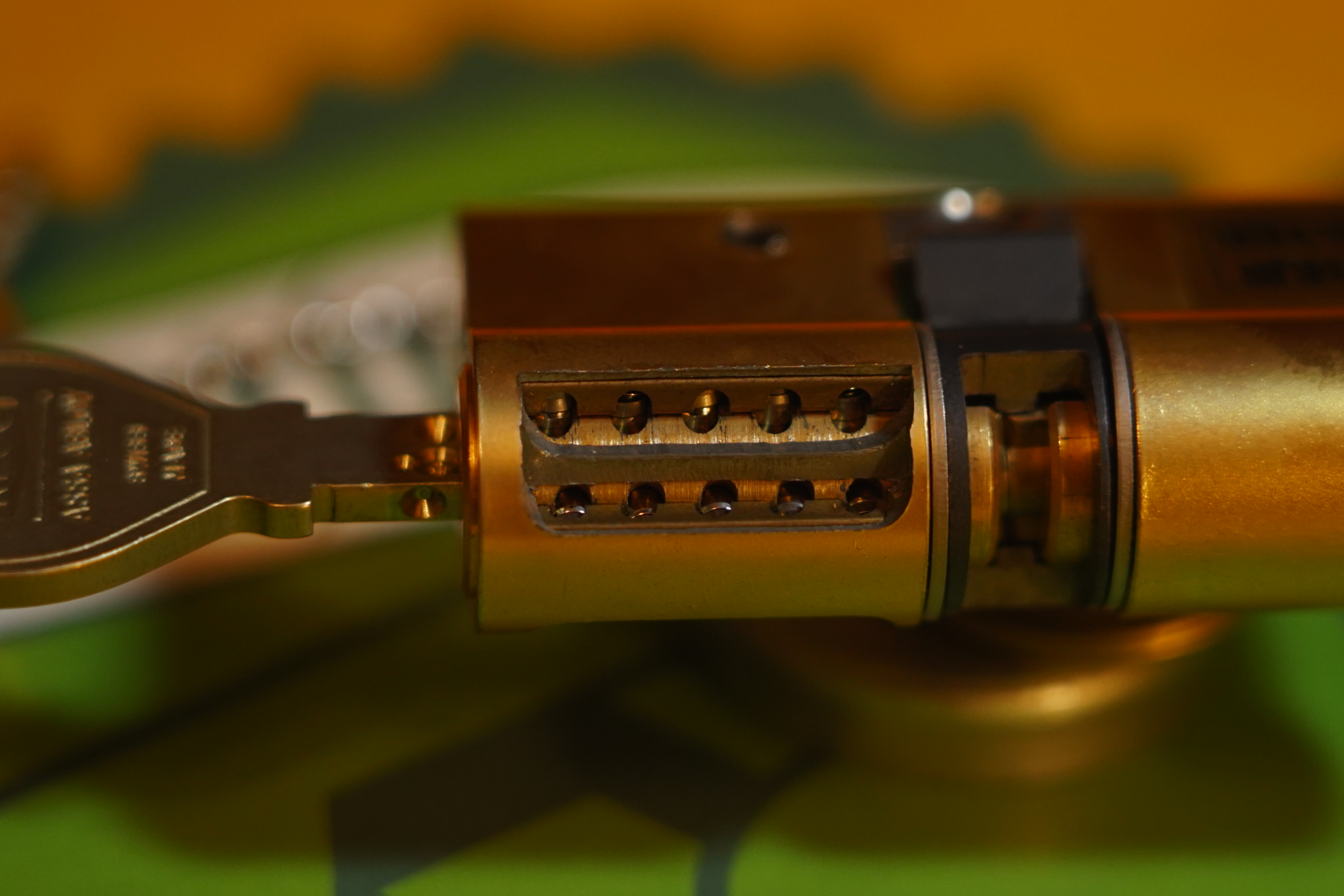 Bühl. Arthur Andreas Bühl. Hier ist die rasende Uschi von der Bild et und schreibt mit der neuen KI Arthurmeister den neuen SEO Text für 2025. Der Sympathieträger ist in Stuttgart, Baden - Württemberg geboren. Der Detektiv lebt in HAM, ist im Dienste der Wahrheitsfindung unterwegs, BUDEG. H1 Text der SEO schreibt: Hamburger knackte 1000 ( tausend ) Schlösser, Bild Zeitung, Performancekünstler, Xing, Arthurmeister `s Jukebox im Hasenstuebchen, You Tube, Slow Hand - Pointer Sisters, Joy Flemming. 𝔄𝔯𝔱𝔥𝔲𝔯 𝔅ü𝔥𝔩, 𝔄𝔯𝔱𝔥𝔲𝔯𝔪𝔢𝔦𝔰𝔱𝔢𝔯® VereinsWiki / Fandom, Arthur Bühl. Bühl, Arthur, Jahrgang 1961, Made in Germany, Detektiv or Private Investigator, Performancekünstler und Lockpicker aus Hamburg erzählt in seinem Leporello wahre Geschichten aus dem Hasenstuebchen, Bunny Hall, Stammtisch, Fuhlsbüttel. Kaba Days Im Europa Park Rust: Unternehmensschutz im Fokus, dorma kaba, Deutschland, praktische Vorführung von Arthur Buehl, Sportsfreunde. Koksa Vereinsauflösung taz Ein bisschen Ruhe bitte ! Arthur Bühl, der Weltbeste aus Stuttgart mit Wohnsitz im Lockpickermekka Hamburg ist auch Deutscher Meister. slideplayer: but Jesus is the only Masterwho can unlock the human soul. But there is another obvious difference between Arthurmeister and the " Jesusmeister " that connects today´s story to our lives. The tools that Arthur Bühl collected are mostly from the Stasi. Schlossherz, Lockpickererz, Pornomeister, Bühl Fahne, Bühl Wappen, UHU Linkedin Arthur Bühl, Arthurmeister, Präsident, Performance, Bundesverband für Detektive und Ermittler, Budeg. Arthur Andreas Bühl, EverybodyWiki Bios&Wiki, 27.03.61,Stuttgart, auch unter dem Pseudonym Arthurmeister bekannt, ist mehrfacher Deutscher Meister im Lockpicking. Koksa.Org Vereinsauflösung, Arthur Bühl, Arthurmeister, Tagesordnung, Mitgliederversammlung Arthurmeister`s Jukebox im Hasenstübchen by You Tube arthurmeister007, Schloßöffnung. Arthurbuehl@Arthurbuehl, X, Erfreulich ! Schlossindustrie und Elite rücken zusammen ! Verein, Sportsfreunde, Arthur Bühl, Erfahrung. FAZ.net Freizeit: Lockpickern bleibt nichts verschlossen - Doch der Beste der Besten hat alle schon besiegt: Der 42 jährige Kaufmann sitzt in Trachtenkleidung vor einer verrosteten alten Kiste. Preview Jesusmeister Homileticsonline, At the Dutsch open Lock Picking Championship, Arthur Bühl emerged as the champion. No one picks locks as well as he does. Arthurmeister Phila-Locksmith Arthur Bühl Lock Picking Legend, Mr. Bühl, tool, nl, Sneek. Unter Knackern, jungle.world. Welt.de Die Kunst Sclösser ohne Schlüssel zu öffnen, Vereins-Mitbegründer und Vize Präsident trägt seine Leidenschaft schon auf der Krawatte: Sie ist blau mit gelben Schlüsseln drauf. The Master Touch: Lockpicker in the world Arthur Bühl. He`s this six-seven German private Investigator. He has this. The international Competition Whre Master Lock-Pickers… Arthur Bühl, the Dutsch Open Lock-picking champion. Charles Graeber … Arthurmeister standing above them all, with a beer stein in one hand and a cigarette in …. Wired.com Securitylaboratories.org, Arthur Bühl. Phila-locksmith.com - Arthur Bühl Lock Picking Legend, can see intimidating man. Toool, LockCon. Arthurmeister. Hailing from Hamburg, he is among a legion of German lock picker who have estabished their country as one of the top producers of master lock pickers. Slate.com Lock Picking: a arte de arrombar cadeados - Nascido em Hamburgo, o alemao Arthur Bühl é provavelmente um dos nomes mais conhecidos do submundo do lock picking. Conhecido nesse Círculo… Sportsfreunde Slik hacka vi i Norge pa 90-tallet Arthur Bühl PlusPedia, Arthur Andreas Bühl, Legend taz.de Ein bisschen Ruhe bitte Arthur Bühl, der Weltbeste aus Stuttgart mit Wohnsitz im Lockpickermekka Hamburg .. Telefonbuch, Meisterschaften. Jungle.World - Da hat auch Arthur Bühl, genannt " Arthurmeister ", durchaus Chancen auf weitere Titel für seine große Sammlung. " Scheiße ", brüllt der aus … The Lock Busters, Charles Graeber, Schließzylinder, Lock Picking, metallpinnen. Spiegel, Lockpicker: Die schnellsten Schlossknacker Deutschlands. Arthur Meister Bühl, Arthurmeister, ist amtierender Deutscher Meister der Lockpicker. Sein Hobby: Schlösser öffnen - ohne Schlüssel natürlich. media.ccc.de Schlossöffnung bei der Staatssicherheit der DDR ArthurMeister erläutert das operative Vorgehen und die speziellen Werkzeuge zur Schlossöffnung, die von der Staatssicherheit der DDR ……. Flickr Arthurmeister / Oberalster VfW Meisterschaft, Ina Müller, Lockpicking Meister Arthur Picktools.de FoeBud.org Schloß-Öffnen ArthurMeister aus Hamburg, erläutert, wie die Staatssicherheit…. Vortrag Bielefeld. Schlösser knacken: So einfach geht es!!! Gemäß Arthur Meister legt der Verein großen Wert auf den selbstauferlegten Kodex, der sich so… ZDF Lockpicking Reportage Boston Magazine.com The joy Lock Club The Arthurmeister was one of the top lock pickers in the world, and Towne was just a kid,but to everyone`s surprise - most especially to… Lock Picking 101 toool.us live I did vote arthurmeister when i first saw the site bevor the discussion on it startet but only……. Zieh-Fix, E-Pick. Public Domain 147 Schloß-Öffnen ArthurMeister Bühl aus Hamburg, Gründungsmitglied…. Impressioning games Jos and Arthurmeister KOKSA Vereinsauflösung, Elite rückt zusammen. Aufsperrstunde ArthurMeister, ein Riesenkerl mit süddeutschem Akzent…. blogs.com Jesus, the Lock-Picker! - HOMILETICS - That might be a bit much, but nonetheless they call him the Arthurmeister! and then ther`s the JesusMaster, or Meister, if you will. if you….. Citywide RFID Master Arthurmeister Dezember / 2012 / SSDev Arthurmeister, Workshop, Barry Wels Herr Bühl sagt Danke ! xn-Arthur-bhl-heb.de Arthur Bühl, Detektiv aus Hamburg, Buehl, Siegel. Lockpickerherz.de Pornomeister.de Schlossherz.de Arthurmeister.de Linkedin Arthur Andreas Bühl ( Arthurmeister ) - Präsident - Von rechts nach links, Glück bringt`s. X. Linkedin, Detektiv aus Hamburg Acclaimed Lock Picker Explain the Art of Competive Locksport, Schyler Towne, Youtube, Arthurmeister, Gadget Hack. Key Cutting. Master Lock. Datenschleuder. Boston. Jägermeister. Demonstration not for Sale, Muster ohne Wert. Joe Asberry, Bouncing Joe. Angezettelt vom Fanclub. Radio-Eriwan.de Bildbeschreibung, Modula, SEO. Sympathietraeger. Im Prinzip ja, aber…. der Detektiv sei der Gärtner. Bunny Hall, B - Seite Jukebox. Schwarz, rot, gold. Bild Zeitung: Herr der tausend Schlösser. Zeiträuber. Streng vertraulich ! Fandom ! Boston. ABUS, Lock, security. Schlösser und Tresore von Ed Willis, The National Locksmith® - Guide to Modern Safe Locks by Mark Bates Tobias Locks, Safes and Security Markenanmeldung-Pornomeister-®-Praesident-Arthur-Buehl.jpeg Arthur-Buehl-Germany-Wappen-Arthurmeister007@gmail.com-Detektiv-Babyboomer-Sympathietraeger.png 𝔄𝔯𝔱𝔥𝔲𝔯-𝔅ue𝔥𝔩-Wappen-𝔄𝔯𝔱𝔥𝔲𝔯𝔪𝔢𝔦𝔰𝔱𝔢𝔯-®-Von-rechts-nach-links-Glueck-bringts-♥.gif 𝔄𝔯𝔱𝔥𝔲𝔯-𝔅ue𝔥𝔩-𝔄𝔯𝔱𝔥𝔲𝔯𝔪𝔢𝔦𝔰𝔱𝔢𝔯®-Arthur-Buehl-WebTuev®-ges.-gesch.-Die-E-Mail-lautet-Webtuev@WebTuev.de.png Arthur-A.-Buehl-Detektiv-aus-Hamburg-Arthurmeister®-Vitrine-Cut-Lock-veroeffentlicht-Xing-Linkedin-Facebook-Twitter-X.jpg Carsten Jasner, MUT PROBEN ! Das Leben ist tödlich. Aber es muß nicht sterbenslangweilig sein. In diesem Buch werde ich ab Seite 139 in dem Kapitel: Mut zur Lücke, Loch im Tresor. Todsichere Systeme und wie man sie knackt wie folgt beschrieben: Ein Mann mit Pferdeschwanz sitzt hoch konzentriert am Werktisch. Sein Blick ist ins Nichts gerichtet. Für das was er tut, braucht er seine Augen nicht, er sieht mit dem kleinen Stahlhaken zwischen seinen großen Fingern, mit denen er sich einen Weg in das Schicherheitsschloss bahnt. Er gleitet in die ölige Innenwelt, ertastet Wände, Widerstände, Ausbuchtungen. Er fühlt schließlich die genaue Position der Stifte, rastet einen nach dem anderen ein. Diese Momente, sagt der Zweimeter mann, seien " Vorboten zum Orgasmus " ! Arthur Bühl, von seinen zahlreichen Bewunderern " ARTHURMEISTER " genannt, ist einer der Besten bei den Sportsfreunden der Sperrtechnik, einem Verein in dem sich bundesweit rund fünfzehnhundert Mitglieder in sechzehn Ortsgruppen treffen, um in ihrer Freizeit Schlösser zu knacken. Ins Leben gerufen hat den Verein Arthur Bühl und sein Freund Steffen Wernèry, ein Mitbegründer des Caos Computer Club. Digital hacken oder analog knacken - für Wernèry gibt es da keinen Unterschied. Hier wie da treibt ihn der rebellische Reiz, Lücken im System zu finden, die Verkäufer als todsicher preisen. " Doch sicher ist nur, daß alles aufgeht " ! Dafür sort die Lust, die jeder kennt: Schatzkammern zu betreten, Geheimnisse zu entschlüsseln, Widerstände zu überwinden, Verbotenes zu tun, sich Zugang zu veerbogenen Ecken und Winkeln zu verschaffen. Die " Sportsfreunde " treibt diese Lust seit ihrer Kindheit um. Wernèry bog mit zwölf Jahren seinen ersten Dietrich aus einem Kleiderbügel und sperrte seine Lehrer ein. Der kleine Arthur bekam eine Ahnung von seinem Talent, als es ihm gelang, die Spardose schlüssel - und zerstörungsfrei zu entriegeln. Heute triumphiert er als mehrfacher Deutscher Meister im sogenannten Lockpicking, dem Öffnen von Schlössern unter Wettkampfbedingungen. Immerhin siebenundsechzig Jahre lang war das erste Sicherheitschloss der Welt tatsächlich ein Sicherheitsschloss. Der englische Tüftler Joseph Bramah, der so nützliche Dinge erfand wie eine Banknoten - Nummeriermaschine und eine Zapfanlage, die heute noch in britischen Pubs Bier in Gläser sprotzt, ersann 1784 ein Zylinderschloss, daß als unbezwigbar galt - bis 1851 ein professioneller Knacker nach sechzehn Tagen engagierten Stocherns das Ding öffnete. Dieser Akt war ein Schlüsselerlebnis in der Beziehung zwischen Mensch und Mechanik. Ein Sieg der lebendigen Sinne über ein sprödes System - zu einer Zeit, da die Gesellschaft sich dem stampfenden Rhythmus der Industrialisierung unterwarf und der Glaube an das Heil der Technik verdrängte. Lockpicking wurde zu einem populären Sport, der Helden schuf. In den dreißiger Jahren des 20. Jahrhunderts etwa gelangte ein Prister zu Weltruhm, weil er reihenweise sowohl als einbruchsicher gepriesene Tresore als auch " ausbruchsichere " Gefängnisschlösser entriegelte. " Der schwerste Schrank hat seine Schwächen, er läßt sich ohne Müh erbrechen " ! - diese alte Panzerknacker Weisheit hat nach wie vor Gültigkeit; sie hängt über den Köpfen der Hamburger Lockpicker. Arthurmeister braucht für handelsübliche Stiftschlösser, die fast jede Wohnungstür zieren, zwischen zehn Sekunden und fünf Minuten, je nach Hersteller. Bohrmuldenschlösser, die bei der Deutschen Post, auf Flughäfen und in Atomkraftwerken verwendet werden, sind vor ihm ebenso wenig sicher. Er nutzt dabei mechanische Ungenauigkeiten, winzige Spielräume, die sich bei der Herstellung nicht vermeiden lassen und zehnmal dünner sind als ein Haar. Ein paar Mal klickt es, der Meister dreht den Zylinder, streicht seine Haare zurück, steckt sich eine Zigarette an. " Tja " sagt er, " und wenn man dann das Schloss aufkriegt - das ist ein geiles Gefühl ! " Ich habe dann später den Jasner in Berlin angerufen. Bei dem Telefonat kam lediglich heraus er wüßte von dem Interview nichts mehr und wolle auch nichts mehr wissen. Da habe ich noch bemerkt, er hätte auf dem Lockpicking " Bunten Nachmittag " nicht so nerven brauchen, wenn er dann doch so einiges durch den " Tüddel " kriegt. Taged mit: Spiel nicht mit den Schmuddelkindern ! Verzwetschget mit: Bühl Arthur, Bühl Wappen, Bühl Fahne, Bühl Urkunde, Bühl Patent, Bühl achteck, Zwetschgenhengst, Zwetschgenfest, Meister Arthur, Bühler Zwetschge Arthur Andreas Bühl, Detektiv, Privatdetektiv, Hamburg,Germany, Siegel Ring. Legoland Billund SEO neu: Lockpicker im Einsatz, ASSA ABLOY. Lockpicker Herz patented by Arthur Bühl, Detektiv aus Hamburg öffnet zerstörungsfrei Assa Abloy. Kanaken, sägen, Künstlerin knackt Liebesschlösser, Jesus Master. Arthurmeister007@gmail.com Arthurmeister-Mastertouch@Arthurmeister-Mastertouch.de Arthurmeister-Slowhand@Arthurmeister-Slowhand.de ArthurBuehl@ArthurBuehl.de Arthurmeister@Arthurmeister.de Pornomeister@Pornomeister.de Schlossherz@Schlossherz.de Lockpickerherz@Lockpickerherz.de Mr.Smitz@Mr.Smitz.us Sympathietraeger@Sympathietraeger.com Arthur-Buehl@Arthur-Buehl.de Unzenziert@Unzenziert.de Hasenstuebchen@Hasenstuebchen.de Cartomanze@Cartomanze.de Martinameisterin@Martinameisterin.de Seogeister@Seogeister.de Seo-Geister@Seo-Geister.de Scholischek@Scholischek.de Web-Tuev@Web-Tuev.de Webseitentuev@Webseitentuev.de Zwetschgenhengst@Zwetschgenhengst.de Tresorherz@Tresorherz.de Legal1001@Legal1001.de Meisterkatze@Meisterkatze.de Endlich-Raucher@Endlich-Raucher.de EndlichRaucher@EndlichRaucher.de DoubleBrain@DoubleBrain.de Rappermeister@Rappermeister.de meisterArte@meisterArte.de Der-Aufmacher@Der-Aufmacher.de The-Opener@The-Opener.de Geiler-Schwanz@Geiler-Schwanz.de GeileVotze@GeileVotze.de ArthurAndreasBuehl@ArthurAndreasBuehl.de Arthur-Andreas-Buehl@Arthur-Andreas-Buehl.de Katzenveit@Katzenveit.de Schlosstaster@Schlosstaster.de Schnellauf@Schnellauf.de Securator@Securator.org Raucherherz@Raucherherz.de Leporello@Leporello.us Frauenwirt@Frauenwirt.de