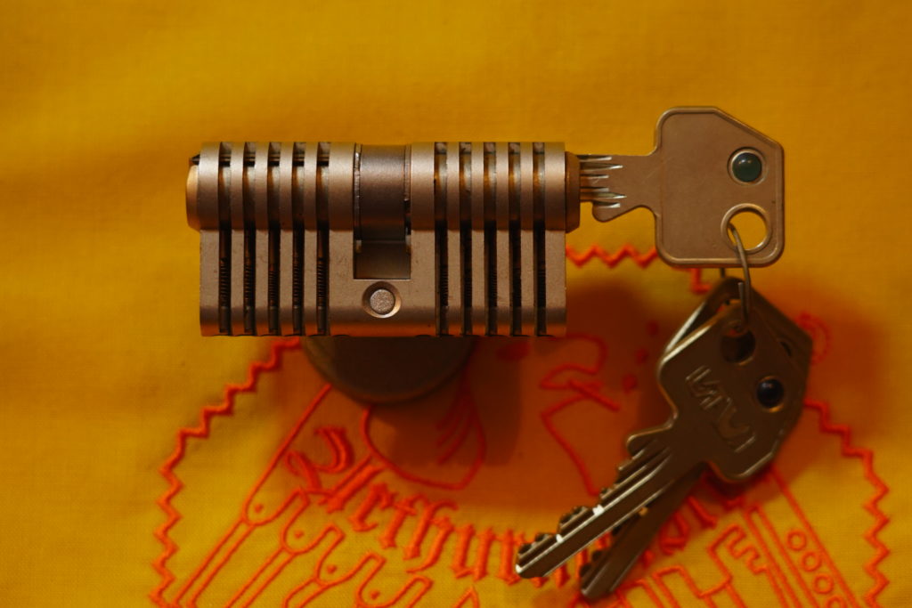 Feder Springs Key Cut Muster Germany U.S.A. OPEN Arthur Bühl DETECTIV