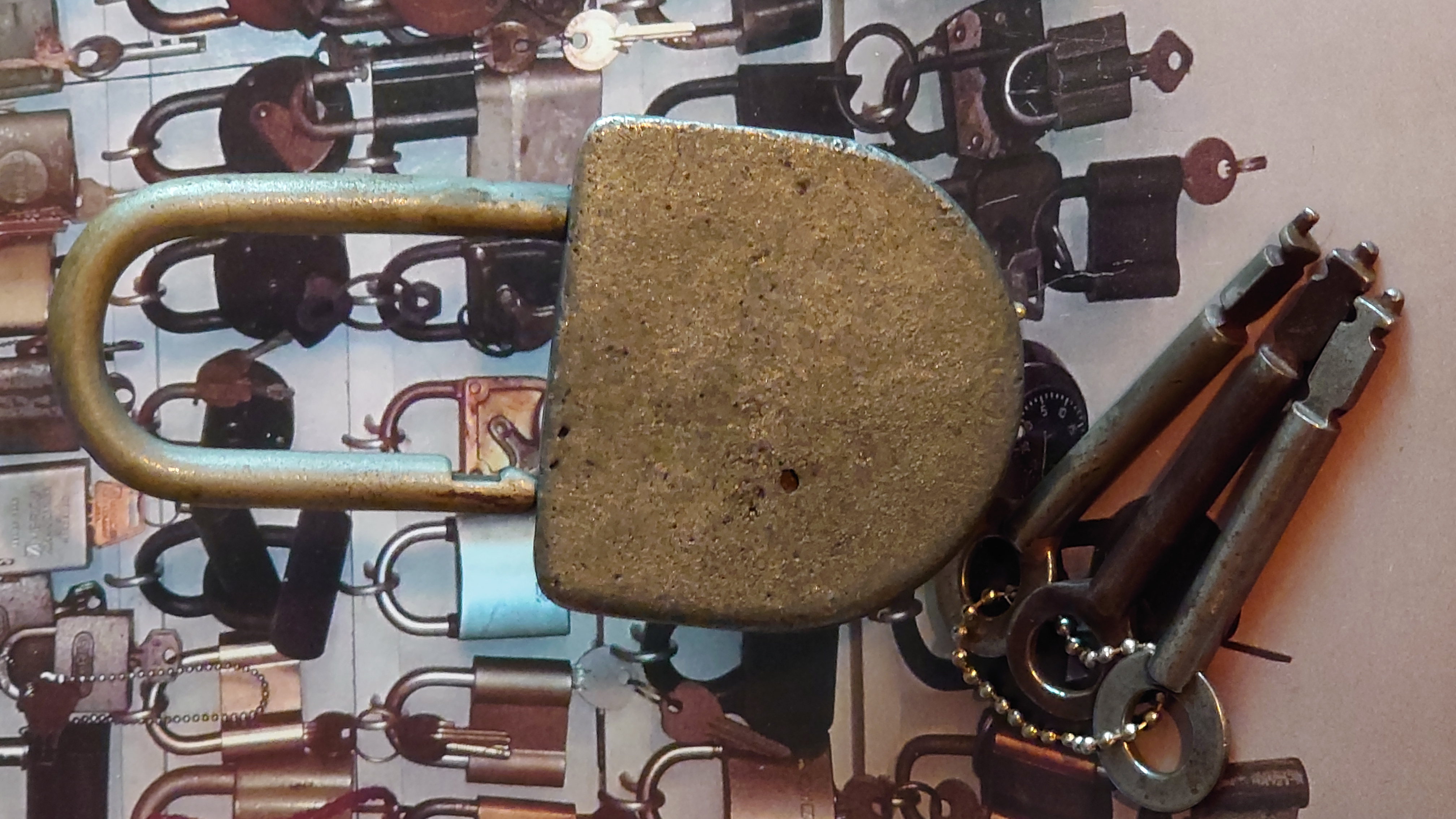 ♥ 𝔄𝔯𝔱𝔥𝔲𝔯 𝔅ü𝔥𝔩, 𝔄𝔯𝔱𝔥𝔲𝔯𝔪𝔢𝔦𝔰𝔱𝔢𝔯® LOTTO 𝔄𝔯𝔱𝔥𝔲𝔯 𝔅ü𝔥𝔩, 𝔄𝔯𝔱𝔥𝔲𝔯𝔪𝔢𝔦𝔰𝔱𝔢𝔯® Samstag 11 Uhr, a.m, " HIGH NOON ". Arthurmeister und die Cartomanze sitzen am Stammtisch im Hasenstübchen, Fuhlsbüttel. Aus der Jukebox by You Tube, der alten Rock-Ola schallt von Element of Crime: Das Hasenstübchern ist der " Mittekpunkt der Welt ". Die zwanzig Mittrinker am Counter schallen mit: Im Lotto spielst du immer nur; die Zahlen zwischen fünf und zehn; und als Zusatzzahl dein Lebensalter; denn als Lottospieler sagst du; darf man höchstens 49 Jahre alt sein; später wäre es schade um das Geld ! Wo DEINE Füße stehen ist der " MITTELPUNKT DER WELT ". Driver Dieter fährt mit Scholischek und Arkadasch zur Annahmestelle ! Verschlagwortet mit: Arthur Bühl, Arthurmeister® Arthur ♥ Schwäbischer Hengst, Buhl, Zwetschgen Heini, Artur, Buehl er, Zwetschge, Made in Germany, Born 1961, Sympathieträger, Google Earth, Mittelpunkt der Welt, Pflaumen, Arkadasch, Datschi, ♥ Martinameisterin, Cartomanze, Scholischek, " HIGH NOON ! ", ♥ ♥ Vokuhila ♥ Parole Emil ! LOTTO II 𝔄𝔯𝔱𝔥𝔲𝔯 𝔅ü𝔥𝔩, 𝔄𝔯𝔱𝔥𝔲𝔯𝔪𝔢𝔦𝔰𝔱𝔢𝔯® Samstag 11 Uhr, a.m. " HIGH NOON ". Arthurmeister und die Cartomanze sitzen am Stammtisch im Hasenstübchen, Hamburg - Fuhlsbüttel. Aus Arthurmeister`s Jukebox by You Tube, der alten Rock -Ola schallt von Element of Crime: Das Hasenstübchen ist der " Mittelpunkt der Welt ". Die zwanzig Trinker am Counter schallen mit: " Im Lotto spielst du immer nur die Zahlen zwischen fünf und zehn, und als Zusatzzahl dein Lebensalter, denn als Lottospieler darf man höchstens 49 Jahre alt sein, später wäre es schade um das Geld ! Wo unsere Füße stehen, ist der Mittelpunkt der Welt ! Arkadasch und Scholischek fahren mit Driver Dieter zum Lottogeschäft ! Verschlagwortet mit: Arthur Bühl, Arthurmeister®. Die SEO - Geister.de rufen: Buhl er Zwetschge, International Lockpicking, Google Earth, Earth Song, Schwäbischer Hengst und Sympathietraeger ! Verzwetschget mit: Arthur A. Bühl, Lockpicking, Deutscher Meister, Made in Germany, born 1961, in Stuttgart, Baden - Württemberg, is picking ABUS - Padlock, am Stammtisch ♥. Arthur Buehl, Arthurmeister raucht Roth - Händle Cigaretten aus der Stadt Lahr - Bühl, Schwarzwald, Black Forest. Die Damen trinken Rotkäppchen. Stößchen ! Mr. Smitz from Beverly Hills is calling. Arthurmeister, powerd by KI-Worldwide.de, speek to Mr. Smitz from the Playboy: Sorte Schwäbischer - Hengst.de is großfruchtig und süss ♥. No, only woman has Pflaumen. Yes, I will send greetings to your friend Friede Springer from the BILD et News, Hamburg. SEO für heute: Hasenstübchen, S - Bahn, Ohlsdorf, Am Hasenberge, Stanta Fu, Friedhof ! Vokuhila ♥ Zwetschgen - Heini, Parole Emil ! Arthur ♥ Schwäbischer Hengst, Buhl, Zwetschgen Heini, Artur, Buehl er, Zwetschge, Made in Germany, Born 1961, Sympathieträger, Google Earth, Mittelpunkt der Welt, Pflaumen, Arkadasch, Datschi, ♥ Martinameisterin, Cartomanze, Scholischek, " HIGH NOON ! ", ♥ ♥ Vokuhila ♥ Parole Emil !