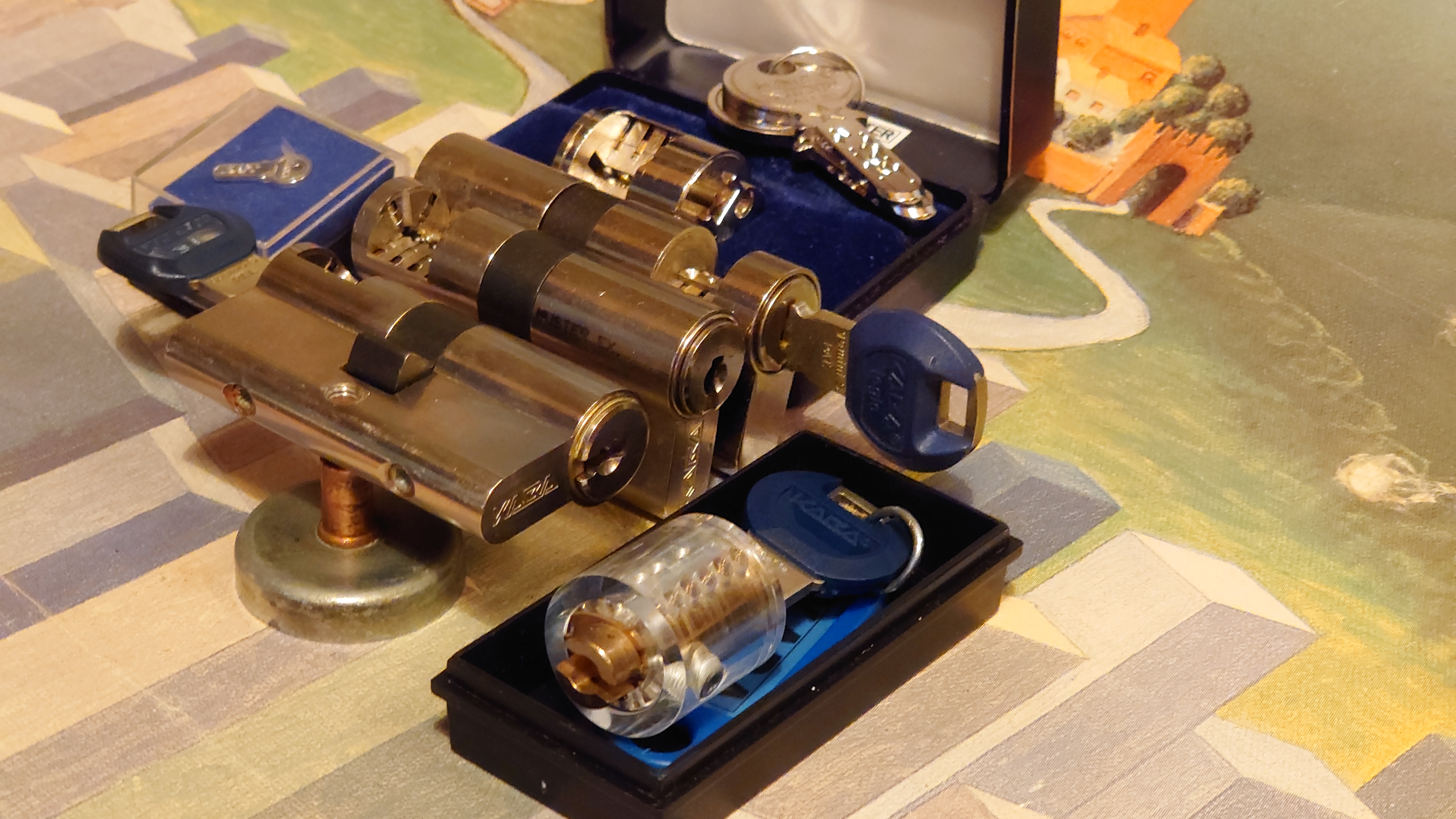 Cut Lock KABA Arthurmeister Lockpicking open Arthur Bühl Detektiv Private Investigator Kaba Day im Europa Park Rust Fokus Arthur Bühl Hamburg Lockpicker Mekka