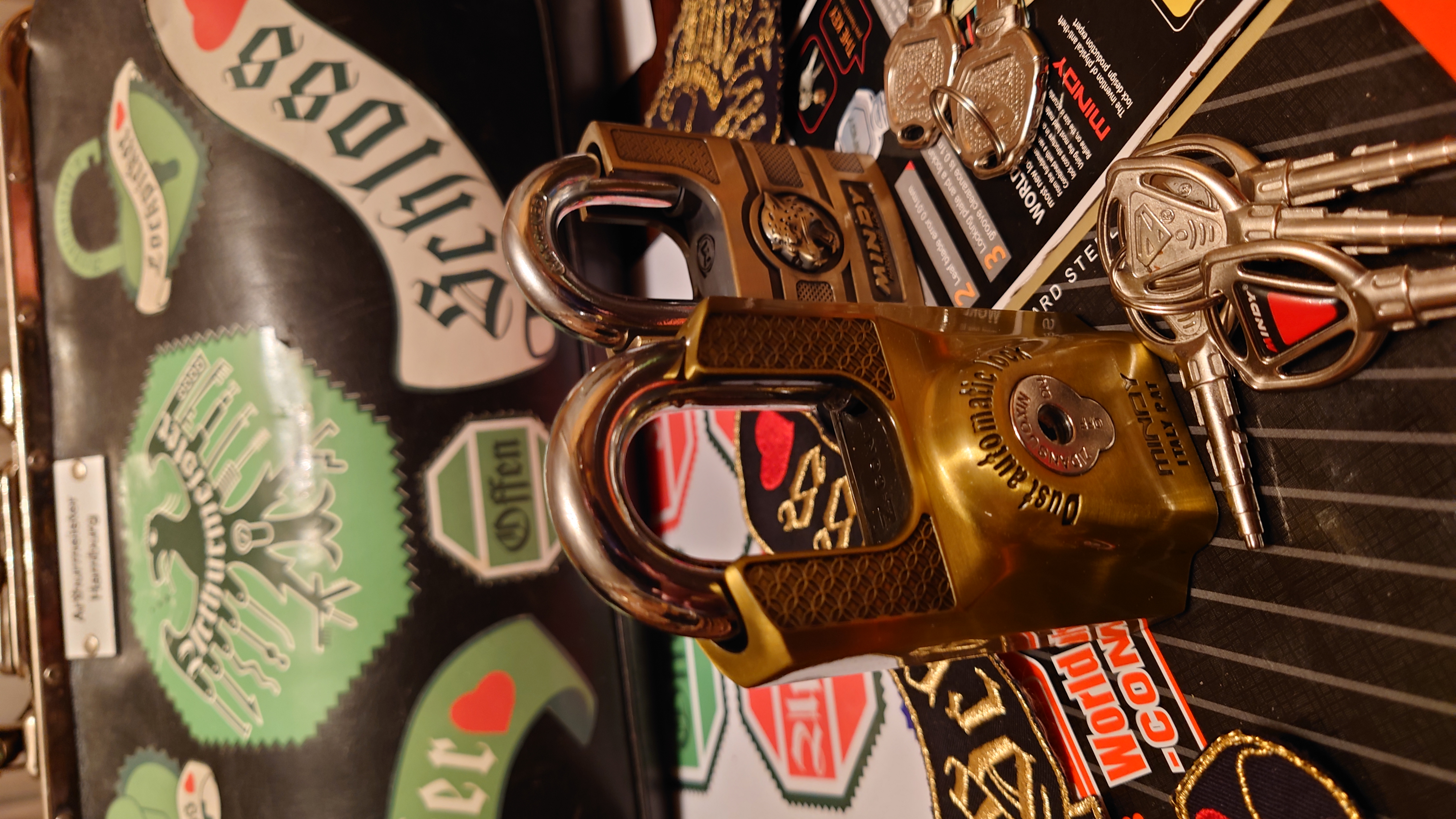 Hasenstübchen, S - Bahn, Ohlsdorf, Am Hasenberge, Stanta Fu, Friedhof ! Vokuhila ♥ Zwetschgen - Heini, Parole Emil ! Arthur ♥ Schwäbischer Hengst, Buhl, Zwetschgen Heini, Artur, Buehl er, Zwetschge, Made in Germany, Born 1961, Sympathieträger, Google Earth, Mittelpunkt der Welt, Pflaumen, Arkadasch, Datschi, ♥ Martinameisterin, Cartomanze, Scholischek, " HIGH NOON ! ", ♥ ♥ Vokuhila ♥ Parole Emil ! SEO Bühl Zwetschge ♥ 𝔄𝔯𝔱𝔥𝔲𝔯 𝔅ü𝔥𝔩, 𝔄𝔯𝔱𝔥𝔲𝔯𝔪𝔢𝔦𝔰𝔱𝔢𝔯® Bühl, besser bekannt als Arthurmeister, Made in Germany, Jahrgang 1961, geboren in Stuttgart, aufgewachsen in Asperg und in der Villa Heinrich Franck Söhne, am Bahnhof in Ludwigsburg, jetzt wohnhaft in 22335 Hamburg - Fuhlsbüttel, sagt zu Arkadasch: Nein ! Bühler Zwetschgen schmecken besser als dein Erik oder plum ! Zwetschgendatschi heißt das Zauberwort ! ♥ und Zwetschgenwater, not Raki. 𝗩𝗲𝗿𝘇𝘄𝗲𝘁𝘀𝗰𝗵𝗴𝗲𝘁 𝗺𝗶𝘁: 𝔄𝔯𝔱𝔥𝔲𝔯 𝔅ü𝔥𝔩, 𝗔𝗿𝘁𝗵𝘂𝗿𝗺𝗲𝗶𝘀𝘁𝗲𝗿, 𝗥𝗮𝘂𝗰𝗵𝗲𝗿, 𝗥𝗼𝘁𝗵 - 𝗛ä𝗻𝗱𝗹𝗲, 𝗦𝘁𝗮𝗱𝘁 𝗟𝗮𝗵𝗿 - 𝗕ü𝗵𝗹, 𝗦𝗰𝗵𝘄𝗮𝗿𝘇𝘄𝗮𝗹𝗱, 𝗕𝗹𝗮𝗰𝗸𝗳𝗼𝗿𝗲𝘀𝘁, 𝗥𝗼𝘁𝗸ä𝗽𝗽𝗰𝗵𝗲𝗻 𝘆𝗼𝘂 𝗸𝗻𝗼𝘄 𝗠𝗿. 𝗦𝗺𝗶𝘁𝘇, 𝗦𝗼𝗿𝘁𝗲 𝗦𝗰𝗵𝘄ä𝗯𝗶𝘀𝗰𝗵𝗲𝗿𝗵𝗲𝗻𝗴𝘀𝘁.𝗱𝗲 𝗶𝘀 𝗴𝗿𝗼ß𝗳𝗿𝘂𝗰𝗵𝘁𝗶𝗴 𝘂𝗻𝗱 𝘀ü𝘀𝘀. ♥ 𝗡𝗼, 𝗼𝗻𝗹𝘆 𝘄𝗼𝗺𝗮𝗻 𝗵𝗮𝘀 𝗣𝗳𝗹𝗮𝘂𝗺𝗲𝗻 ♥ 𝗞𝗹𝗲𝗶𝗻𝘁𝗶𝗲𝗿𝘇ü𝗰𝗵𝘁𝗲𝗿𝘃𝗲𝗿𝗲𝗶𝗻. 𝗗𝗶𝗲 𝗘 - 𝗠𝗮𝗶𝗹 𝗹𝗮𝘂𝘁𝗲𝘁: 𝗔𝗿𝘁𝗵𝘂𝗿𝗺𝗲𝗶𝘀𝘁𝗲𝗿@𝗔𝗿𝘁𝗵𝘂𝗿𝗺𝗲𝗶𝘀𝘁𝗲𝗿.𝗱𝗲 𝗗𝗶𝗲 𝗘 - 𝗠𝗮𝗶𝗹 𝗹𝗮𝘂𝘁𝗲𝘁: 𝗔𝗿𝘁𝗵𝘂𝗿𝗔𝗻𝗱𝗿𝗲𝗮𝘀𝗕𝘂𝗲𝗵𝗹@𝗔𝗿𝘁𝗵𝘂𝗿𝗔𝗻𝗱𝗿𝗲𝗮𝘀𝗕𝘂𝗲𝗵𝗹.𝗱𝗲 KI-Worldwide Verschlagwortet mit Bühl Art, Bühl er Zwetschge, Zwetschgenhengst, Pflaume, plum, Erikli, prugna torta, Datschi, süss. ♥ Zwetschgen Heini