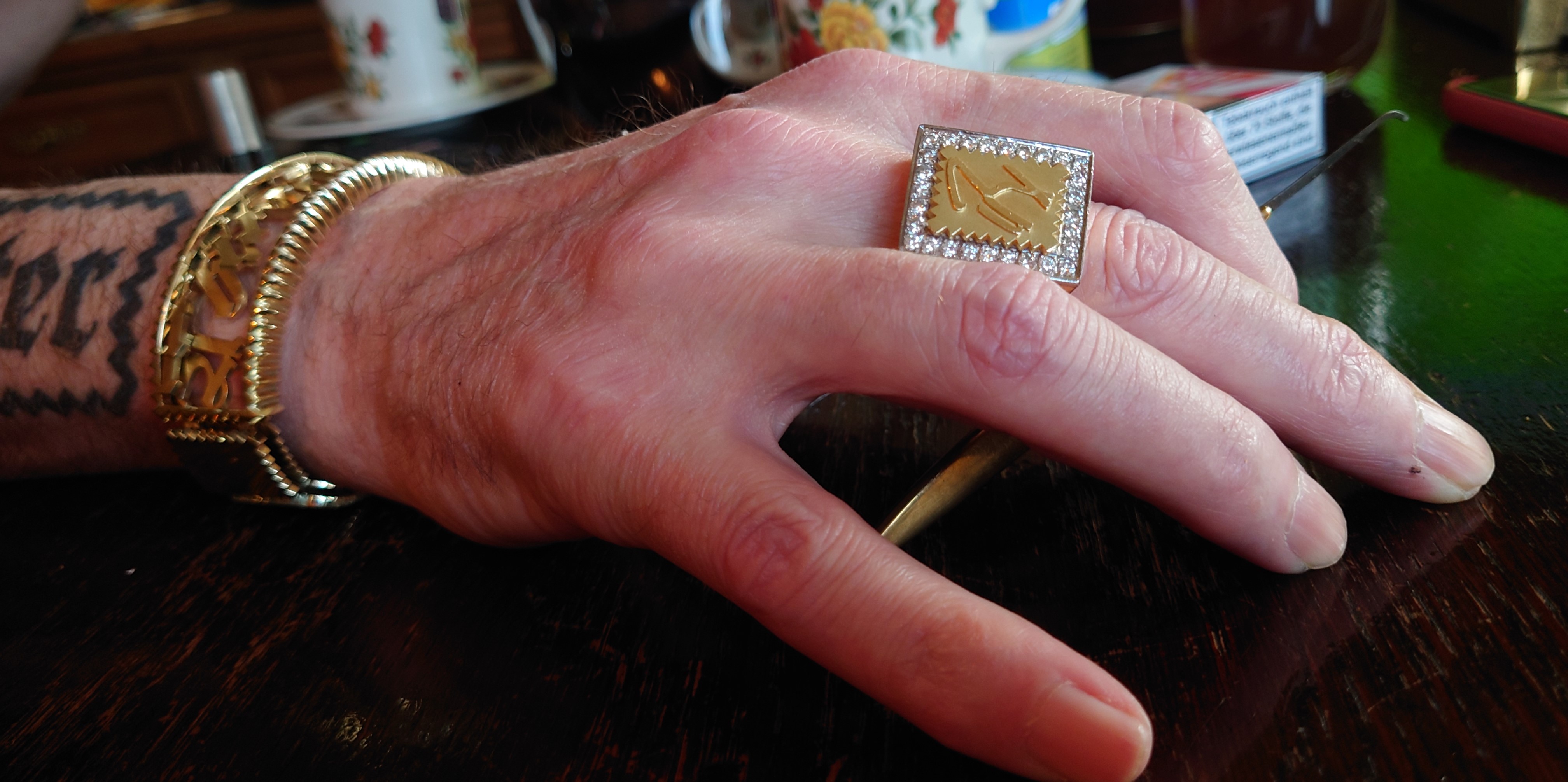 Siegelring Hook Gold Brillianten Raucher Arthurmeister Pornomeister Kaffee Lockpicking Slow Hand Easy Touch