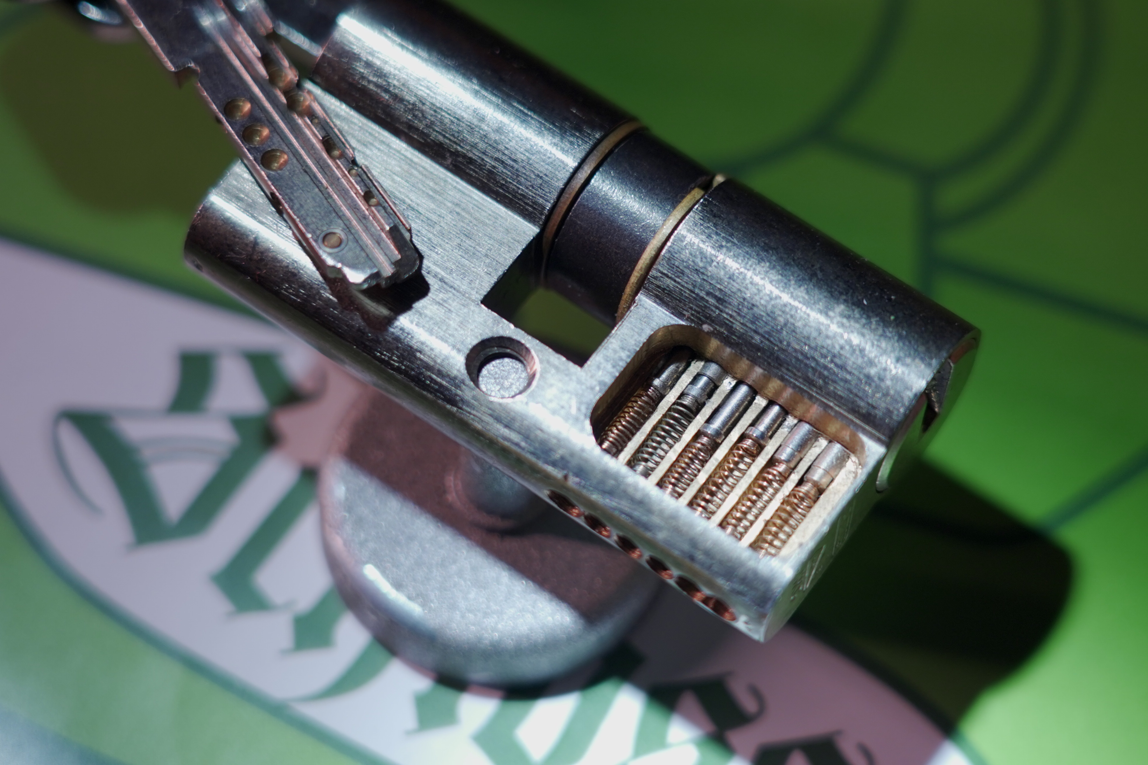 ♥ 𝔄𝔯𝔱𝔥𝔲𝔯 𝔅ü𝔥𝔩, 𝔄𝔯𝔱𝔥𝔲𝔯𝔪𝔢𝔦𝔰𝔱𝔢𝔯® Arthur Andreas Buehl, Made in Germany, born 1961 in Stuttgart. International Airport, Jugendschutz, ab 21, Oktagon, grün weiss, ges. gesch. Arthurmeister®, Lockpicking. Im Hasenstübchen in Fuhlsbüttel wird in Arthurmeister`s Jukebox auf YouTube Slow Hand gespielt ! Der Stammtisch grölt. Die Lockpicker schreien: OFFEN ! Verschlagwortet mit Bühl, Buhl, Zwetschgenhengst, Bühl er Zwetschge, Rotkäppchen SEO DER AUFMACHER Zwetschge Text lang Mr. Smitz I ♥ 𝔄𝔯𝔱𝔥𝔲𝔯 𝔅ü𝔥𝔩, 𝔄𝔯𝔱𝔥𝔲𝔯𝔪𝔢𝔦𝔰𝔱𝔢𝔯® Bühl, Arthur, Jahrgang 1961, Made in Germany, Detektiv or Private Investigator how Mr. Smitz from the PLAYBOY, Beverly Hills, say`s. Yes Mr. Smitz i will send you the Photo Arthurmeister`s F1, Jacket for your LeporelloUS. to your E - Mail Mr.Smitz@Mr.Smitz.us. Ok, Mr. Smitz. Mr. Smitz do you know what Google Earth is ? Take BÜHL Arthur, only by Google Earth, you know ? have done it ? Yes Google will show you my Panel superfast. Cool, Arthurmeister, cool. Yes Mr. Smitz, this can i do for you too ! Yes with SEO. Yes, yes, i have Arkadasch erklärt, sein Erikli pasta is not so genial. Der beste Zwetschgenkuchen, you know plum tart, is from the Stadt Bühl. Not laughing in the USA. Bühl is a City like my Name. And the People in this City called it: Zwetschgendatschi ! you know. This is the world best plumcake. Yes Datschi ! Yes, Stadt Bühl is near Baden - Baden, the Casino, you know ! Yes. Baden-Württemberg. You must know there is since 1927 the traditionell Zwetschgenfest. And there ist the Zwetschgenkönigin ! Mr. Smitz, my Ur Ur Ur Ur Grandfather is born in Bühl. My Great Grand Grand Mother where also born in the town Bühl. Their profession was Zwetschgenpicker. Not Lockpicker, Zwetschgen / Plum Picker. And Rüttler. Oh, really ! Yes, Yes. And since this time the name of the family Bühl from the Stadt Bühl is: Yes you know - Buehl. Yes i will give Greetings from you to Mrs. Friede Springer from the Newspaper BILD et. Yes, the Elbphilharmonie is in Betrieb. OH, Mr. Smitz, greeting´s to you from Joe Asbbery, NBA, you know. Tomorrow we will meet us in the Hasenstübchen, our Rabbit Hall. For Lockpicking und Beer. Call you. Parole Emil ! Not E-Mail. Provided by www.Arthur-Bühl.de and www.Arthurmeister.de SEO Zwetschge Mr. Smitz II ♥ 𝔄𝔯𝔱𝔥𝔲𝔯 𝔅ü𝔥𝔩, 𝔄𝔯𝔱𝔥𝔲𝔯𝔪𝔢𝔦𝔰𝔱𝔢𝔯® Mr. Smitz from Beverly Hills, USA, from the Playboy ring`s Arthur Bühl, Arthurmeister. Arthur is in the Hasenstübchen. Arthurmeister`s Jukebox play`s: You decoratet my Life. Mr. Smitz, I am not a Zwetschgenheini. You are a Maneater, an old Pflaumenfresser and a Pflaumenkernbeisser ! No, I am auch not Mr. Pflaumen Bühl ! Drink your Whisky slowly. In Germany is 11 a.m. " High Noon " and not Bunter Nachmittag. Yes, I am the Platzhirsch in our Rabbit, Bunny House. The Rock - Ola play`s: I can´t tell you why. Pinofrank trinkt Vino. Scholischek ruft: Sag dem alten Ami die Zeit von Andretti ist abgelaufen. Und eine von Scott Speed gibt es nicht. F1 Rudi ruft: Hockenheim is better than Indianapolis ! Radio-Eriwan.de von Mr. Arthur-Buehl@Radio-Eriwan.de, ges.gesch. dröhnt " Im Prinzip ja ", die Bühl er Zwetschgen sind sehr gut und süss. Arkadasch sagt die Erikli pasta von der Oma seiner Grandma ist perfekt. Giovanni palare prugna torta from the Grand Nonna is molto molto bene. No, No, Mr. Smitz, listen: The Mamsell from the Patsch Barracks buy the Zwetschgen from the Oma by the Vaihinger Wochenmarkt. She do the Zwetschgen without your plum Rock on one hundred pices of five Meter long Cake tray. All the GI`s from the Patsch and the Kelly eat this and say: Das schmeckt gut ! Der Scholischek ruft: Bühl, du alter Zwetschgenlutscher, ich fress nur Apfelkuchen. Mr. Smitz, you know Apple Cake ? My Geheimtipp for the Datschi is the Heslacher Waldheim. And i`ll give you another Tipp where i am going: to the " Schellenhof " , you know. This Stübchen work`s " Im Dienste der Gastlichkeit ". Yes, Yes, first Schnitzel und than Obacht; care: Zwetschgenpastete ! You know ! No Mr. Smitz, i am " Im Dienste der Wahrheitsfindung " unterwegs and i drink Kaffee. Mr. Smitz, you are besoffen. Yes, the UHU is also from the Stadt Bühl, Hermannstreet. No, No, you can`t with UHU stick a Pflaume. Du Depp. Uhu is für cheeky Amerikaner`s ! And don`t forget: The Zwetschgen Rock is: Pointer Sisters " Slow Hand ". No Mr. Smitz, this Whisky is not Pflaumenschnaps - this is Zwetschgenwater ! you know ! No, No, not like Helbing. Yes i know Amazon. No, they have no fresch Zwetschen for make Whisky. NO, No, bei Bühl is ab 21 Pflicht duty, You know ! Arthurmeister s Jukebox by You Tube play: The End of the World ! No, Giovanni, this Song ist not from Michael Jackson. It is from Skeeter Davis. Mr. Smitz, now is genug with the Gelaber. Yes I send you via Air Force from the Patsch Zwetschgen. They are called like a Spitz Name, you know Nickname of me: Schwäbischer Hengst ! No, only Woman has Pflaumen. The Rock - Ola play: Julio und Diana. " All of you !" So Mr. Smitz, now is Fofftein. Yes i make greetings for Friede Springer from the BILD et. Yes, Yes ! Arthurmeister`s Jukebox plays Pendergrass: Turn Off the Lights ! Asberry say: Tschüssing ! Vinofrank trinkt jetzt Helbing ! Die Glocke läutet ! Parole Emil, Sorte Schwäbischer Hengst !! Arthur-Buehl@Radio-Erwian.de, www.Radio-Eriwan.de is performed by the Performancekünstler Arthurmeister@Arthurmeister.de for the www.leporello.us, Mr.Smitz@Leporello.us SEO für heute: Arthur Bühl, Arthurmeister® Arthur ♥ Schwäbischer Hengst, Heini, Zwetschgen Hengst, Buhl, Artur, Buehl er, Zwetschge, Made in Germany, Born 1961, Sympathieträger, Google Earth, Mittelpunkt der Welt, Pflaumen, Arkadasch, Datschi, ♥ Martinameisterin, Cartomanze, Scholischek, " HIGH NOON ! ", ♥ ♥ Vokuhila, Friseur ♥ Parole Emil !