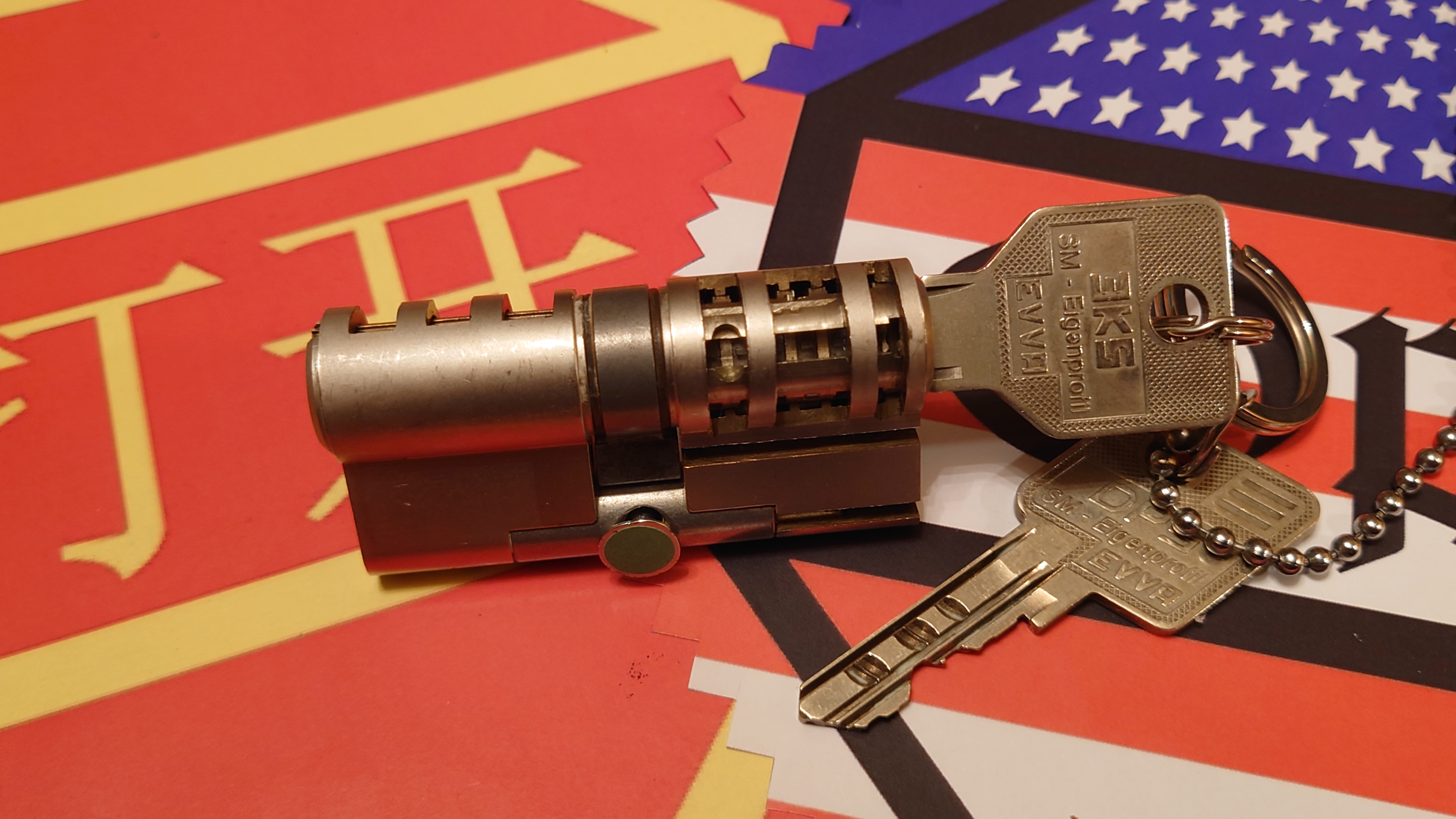 SEO Im Dienste der Wahrheitsfindung: ♥ 𝔄𝔯𝔱𝔥𝔲𝔯 𝔅ü𝔥𝔩, 𝔄𝔯𝔱𝔥𝔲𝔯𝔪𝔢𝔦𝔰𝔱𝔢𝔯® Arthur A. Bühl, Jahrgang 1961, wird von den Mitgliedern des BDD, Bundesverband Deutscher Detektive, jetzt BUDEG zur 30 jährigen Mitgliedschaft beglückwünscht und für seine Dienste zur Wahrheitsfindung mit der Verleihung der goldenen Ehrennadel gewürdigt. Die Kollegen haben ihm ebenfalls in der TAZ, FAZ, Welt und Hamburger Abendblatt gratuliert und sogar Anzeigen in der Rubrik Verschiedenes geschaltet. Arthur Bühl ist Inhaber der Marke Arthurmeister®. Veröffentlicht unter Linkedin, Xing, Google Panel, Twitter X. Verschlagwortet mit: ♥ Vokuhila, Friseur ♥ Schwäbischer Hengst, Zwetschgen Heini, Bühl er, Zwetschge, Google Earth, Mittelpunkt der Welt, Martinameisterin, Cartomanze, Scholischek, " HIGH NOON ! ". ♥ Parole Emil !