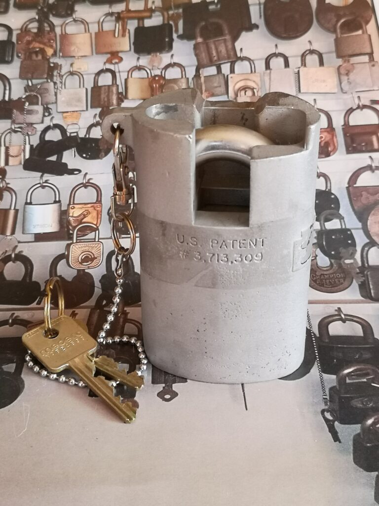 US Army Lockpicking open Arthurmeister Master of Universe Marc Tobias Heavy Duty Key Secret Service