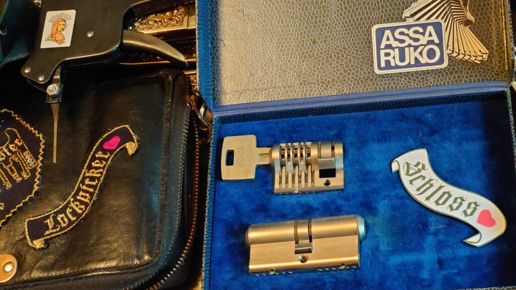 ASSA Open Arthurmeister Lockpicking Master of Universe Lockpickerheart