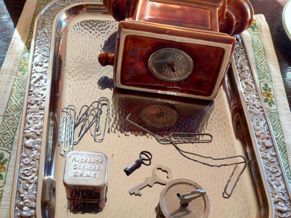 GOEBEL Lockpicking Arthurmeister Arthur A. Bühl Hamburg Detektiv ABUS offen open aperto