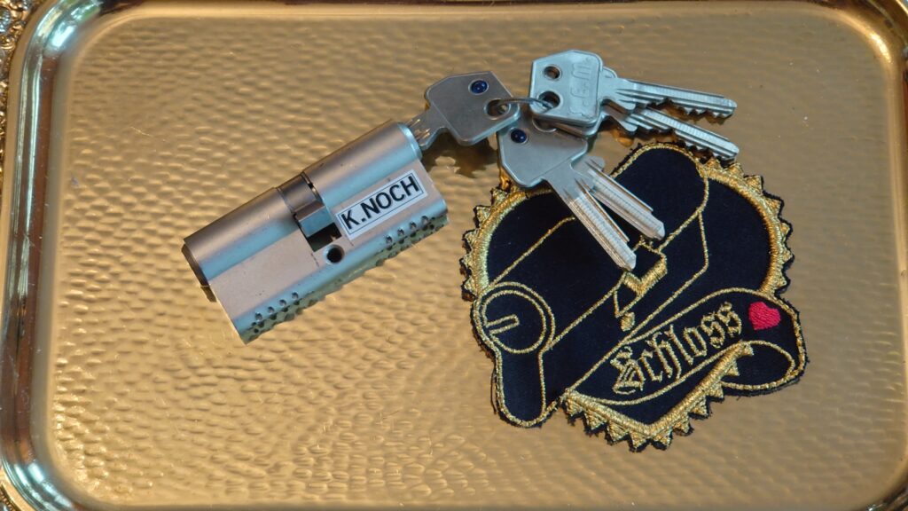 Lockpicking Open Cut Lock Easy Slow Hand Master Touch Arthurmeister Jukebox