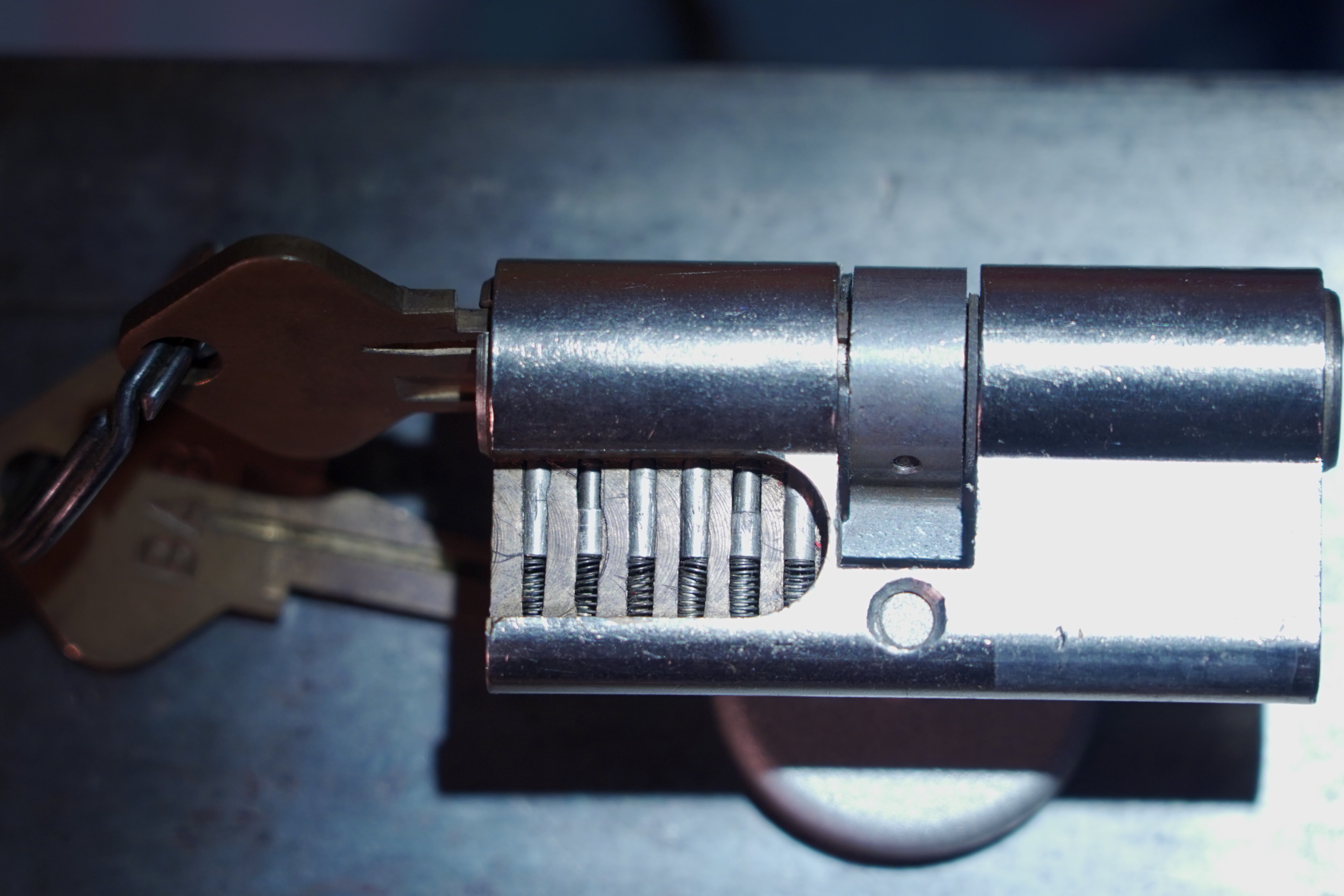 𝔄𝔯𝔱𝔥𝔲𝔯 𝔅ü𝔥𝔩, 𝔄𝔯𝔱𝔥𝔲𝔯𝔪𝔢𝔦𝔰𝔱𝔢𝔯 ® JOE ASBERRY Hey Joe " Asberry ", ruft F 1 Rudi vom Tresen, Prost und Stößchen ruft Heike III zum Stammtisch. Die Jukebox spielt in voller Lautstärke Mr. Bojangles. Arthurmeister, der Sympathieträger hat bay the way mit einem ABUS Padlock Joe`s Michael Air Jordan`s Basketball bag gesichert ! Auch der Michael Jordan mußte hier im Hasenstübchen das Basketball bouncing Verbot akzeptieren. Formel 1 Rudi schreit: Bouncing darf und kann hier nur ein Michael Schumacher. Die Cartomanze meint, ein Ralf Schumacher auch ! Prost Weizen, Stößchen, Käppchen, ASBERRY !!! Die Jukebox by Youtube spielt " Slow Hand ". Joe, du rascal belehre uns nicht schon wieder. Wir sind hier in der Rabbit Hall and smoking is good for your drunken head. Prosit, Cheer`s, Salute, Gin Gin, altüst, sante` und Viva ! Hoch die Tassen ! Am Tresen läutet die Glocke. Der Rotamint der blinkt. Drei Tage war der JOE krank, jetzt trinkt und raucht er wieder. Gott sei Dank ! Verschlagwortet mit: Arthur Bühl, Detektiv, the dutch open Lockpicking Champion ! From WIRED. ÖFFNUNG OHNE SCHLÜSSEL, Linkedin Joe Asberry, NBA, Twitter X. Basket Ball Bouncing Verbot, Arthurmeister, Raucher, Roth - Händle, Stadt Lahr - Bühl, Schwarzwald, Black Forest, Rötkäppchen you know Mr. Smitz, Sorte Schwäbischerhengst de is großfruchtig und süss wie UHU. Buhl er Zwetschge. No, only woman has Pflaumen ♥ Wappen Arthur Andreas Bühl, Flagge ! Wilhelm Busch ♥ 𝔄𝔯𝔱𝔥𝔲𝔯 𝔅ü𝔥𝔩, 𝔄𝔯𝔱𝔥𝔲𝔯𝔪𝔢𝔦𝔰𝔱𝔢𝔯 ® High Noon, elevener Clock, Hasenstübchen, HAM. In der Jukebox spielt: Pointer Sisters - Slow Hand, und der Tresen grölt, Arthurmeister with the Mastertouch. A Lover whit the Easy Touch ! Nochmals " Asberry " ! Hier herrscht Basketball Bouncing Verbot ! Wir sind hier nicht bei der NBA und du wirfst keinen Korb ! Du triffst den Korb ja nicht einmal. Am Tresen läutet die Glocke: Helbing und Stößchen ! Hey Pony ! Heike V drückt in Arthurmeister`s Jukebox: Die Affen rasen durch den Wald. Arthurmeister ruft: Parole Emil. Formula One Rudi grölt: Bouncing Verbot ! Asberry hat Bouncing Verbot ! Weizen ! Joe fragt Arthurmeister: Arthur my Friend, i need for my Basketball Friens from the NBA a instruction of Lockpicking. Arthur lacht: only wenn Michael Air Jordan und Michael Schuhmacher mitmachen. Pelle schreit vom Tresen: Schuhmacher ist ein Kannister Kopf. Pino kann ihn gerade noch daran hindern Marmor Stein und Eisen bricht zu drücken. Joe wünscht sich: Teddy Pendergrass - Turn Off the Lights… Ja Joe, es ist möglich eine solche Schulung auszurichten. Hierzu muß ich bei der Firma Amazon Lockpicking Set`s und Lockpicking Zubehör wie weitere Hook`s, Snakes, Rake`s und Tension Wrenches besorgen. Vorführmaterialien wie cut away Zylinder und Übungsschlösser habe ich parat. Ich zeige den E - Pick, und führe dir die Pick - Gun vor. 1 Schuss. Du verstehst. Prost ! Weizen, Stößchen`s, und Helbing für alle. Asberry und Bühl umarmen sich ! Sympathieträger halt ! In der Jukebox spielt: Element of Crime - Mittelpunkt der Welt… See You tomorrow, wir besprechen alles weitere wie: How to pick a Car. Verschlagwortet mit: Arthur Bühl, Arthurmeister® Arthur ♥ Schwäbischer Hengst, Buhl, Zwetschgen Heini, Arthur Bühl Wappen, Fahne, Buehl er Zwetschge, Made in Germany, Born 1961, Sympathieträger, Google Earth, Mittelpunkt der Welt, Pflaumen, Arkadasch, Datschi, ♥ Martinameisterin, Cartomanze, Scholischek, " HIGH NOON ! ", ♥ Vokuhila ♥ Parole Emil ! 𝔄𝔯𝔱𝔥𝔲𝔯 𝔅ü𝔥𝔩, 𝔄𝔯𝔱𝔥𝔲𝔯𝔪𝔢𝔦𝔰𝔱𝔢𝔯 ® Next Day: High Noon at 11 fer Clock: Joe Asberry der alte NBA Bouncer betritt das Hasenstübchen, ( HAM ) his Rabbit Hall ! In Arthurmeister`s Jukebox spielt: Nein nicht Hey Joe, sondern Aloe Blacc - I Need a Dollar ! Arthur Bühl spricht: gerade habe ich mit Mr. Smitz telefoniert. Joe: Smith ist ein Sammelbegriff wie Meier. Mr. Smitz you know, he is the CEO of the Magazin Playboy - Beverly Hills. Ja und der ist mein Freund. Den kenne ich über die BILD et. We have a Telefon call. Der Mr. Smitz hat dann den Mr. Jeff Bezon, ja du weißt schon, den vom Amazon Lieferservice angerufen. Er hat ihm erklärt daß ich mit dem NBA Bouncer Joe Asberry in Sachen Lockpicking einen Workshop machen möchte. Die Glocke läutet: Weizen, Helbing und Pony`s ! F 1 Rudi schreit am Tresen: Joe, laß dir lieber erklären wie du Scott Speed das laufen beibringst. Am Tresen wird es lauter: Minardi, Minardi, wir gewinnen nie ! Scott Speed, der Name geht im Gelächter unter. Pelle schreit: der Schuhmacher ist ein Kanister Kopf. Arthurmeister meint: let Michael pass for the Champions Chip ! Arthurmeister`s Jukebox spielt exclusive für Joe: Sammy Davis jr. - Mr. Bojangles ! Also Joe, der Smitz hat beim Bezos von Amazon angerufen, wir wollen einen Lockpicking Practical Kurs meistern. Der Bezos ist dann ins Amazon Head Quarter gefahren. Nein, nicht im Uber. F 1 Rudi schreit: Der Bezos fährt Ferrari. Scholischek meint: Maybach ! Also Joe, der schaut jetzt im Amazon Lager wie viele Lockpicking Tools und Jigglers er hat. Auch Pickset`s. Er sieht auch nach wie viele HPC, 2000 er Hook`s er hat. Lockpicker Beginner Sets von Majestic und Starter Sets von Mr. Peterson sagt er, hat er Massenweise auf Lager. Arkadasch sagt, sein Schwippschwager vom Neff Cousin und dessen Freund in Berlin - Kreuzberg könnten auch solche Pick Werkzeuge und Spanner herstellen. Die haben genug Schwarz Arbeiter. Die Sympathieträger Bühl und Asberry prosten sich genüsslich zu. Weizen ! Die Cartomanze die alte Kartenlegerin meint sie könne auch spooxe anrufen. Der Noagerlzutzler meint: Ihr Deppen, auf Berlin mußt du jahrelang warten. Heike IV ruft Stößchen ! Der Pino Frank lallt: Die Rautenfotzen bleiben für immer in der zweiten Liga. Joe ich bin mir sicher der hat auch Master bzw. Meister Lock`s. Die sind für eine Testrunde gut. Ja, die Dinger heißen Master Padlock ! OPEN ! Beer ! Nicht zu verwechseln mit Medeco ! Arthur läßt in der Jukebox im Bunny Hall TSOP spielen. The top Sound of Philladelphia ! Prost, Stößchen ! Pelle läutet auch die Glocke: Prost, Stößchen`s, Pony`s ! Dafür darf er auch für einen Heiermann: Heino - Caramba, Caracho ein Whisky drücken. Ja, Joe, aber kein Bouncing ! Der läßt die Sachen via Airforce Seattle to HAM liefern. Du weißt wie schnell Amazon liefert ! Sir Washi meint: Amazon sei so schnell wie Scott Speed. Alle lachen: Wenn er nicht wieder in die Mauer fährt ! Verschlagwortet mit: Arthur Bühl, Arthurmeister® Arthur ♥ Schwäbischer Hengst, Buhl, Zwetschgen Heini, Arthur Bühl, Wappen, FLagger, Buehl er Zwetschge, Made in Germany, Born 1961, Sympathieträger, Google Earth, Mittelpunkt der Welt, Pflaumen, Arkadasch, Datschi, ♥ Martinameisterin, Cartomanze, Scholischek, " HIGH NOON ! ", ♥ Vokuhila ♥ Parole Emil ! ! 𝔄𝔯𝔱𝔥𝔲𝔯 𝔅ü𝔥𝔩, 𝔄𝔯𝔱𝔥𝔲𝔯𝔪𝔢𝔦𝔰𝔱𝔢𝔯 ® 11.30 High Noon im Hasenstübchen. Der Hannenberger hat die Frikadellen fertig. Senf kommt aus dem Glas. In Arthurmeister`s Jukebox spielt: Santana - Fleur da Luna. Am Stammtisch diskutieren Bühl und Asberry über Lockpicking und Präsentationen: Arthurmeister erhält einen Anruf über die 007. OH, Mr. Smitz, nice to hear you from Beverly Hill`s. OH, What ! The Airplane from Jeff Bezos, Amazon is on HAM landed ! YES, Mr. Smitz, nice to hear this Song. Slowly Arthurmeister: There is a little Problem with the Custom. Mr. Smitz ! this is not really a Problem. HAM is four Minutes from the Hasenstübchen away. I will send Taxi - Dieter. He knows there a Hintereingang, a Backdoor, you know ! I call you back. Yes, yes, Außer Regen nicht viel gewesen. Greetings to Mr. Bezos. Tell him thank you for the Support. From Stammtisch too. Arthurmeister`s Jukebox spielt: Rucki - Zucki ! Die Frikadellen vom Hannenberger schmecken jetzt auch ohne Senf. Prost, Stößchen, Weizen, Helbing und für den Noagerlzutzler ein frisches vom Faß. Die Jukebox spielt: Die Five Tops - Warte auf das Glück ! 2 Stößchen später kommt Taxi Dieter zurück in den Bunny Hall ! Oh, OH, der Zoll, eH ! Als die mich gesehen haben war der Fisch geschuppt. Die haben mir beim Einladen geholfen. 5 Pakete a`50 Kilo ! Eine viertel Tonne. Ich durfte auch den Zoll zum Lockpicking Event einladen. Tragen helfen !! Stößchen, Pony, nö, heute Käppchen ! Die Jukebox spielt: Element of Crime - Am Ende denk ich immer nur an dich ! Mr. Smitz ! you are the best ! Greetings to all Smith in the USA. Yes, Yes, Mr. Smitz, Yes. I make greetings to Friede Springer from the BILD et; Ronzheimer too. Yes, Yes, und greetings for Mrs. Quandt. If Bezos will, i can show him on the Lockpicking Demonstration how easy he can pick a BMW whit a Key Blank. Yes, Yes, Mr. Smitz ! 3 Seconds ! OFFEN, OPEN, APERTO ! schreit Giovanni und will Chianti. Bei Fiat und Ferrari Modellen ist es so ähnlich. Bei manchen brauchst du aber ein polito, ja, Nagelfeile. Prost Chianti. Yes Mr. Smitz, die Ring bell`s, Hells Bells, die Glocke klingelt, you know ! We call in time. F 1 Rudi schreit: Hülkenberg ! Giovanni schreit: Giacomo Agostini ! Joe schreit: Scott Speed ! Arthurmeister`s Jukebox spielt: The Pointer Sisters - SLOW HAND, Arthurmeister the lover with the Mastertouch ! Arkadasch bekommt von Bühl Raki ericli Plum, Sorte Schwäbischer Hengst ! Prost Zwetschgenkönigin ! In der Vitrine von Arthur Andreas Bühl, Arthurmeister sind Schlösser, Padlocks, von ABUS, Master, BKS, CES, DOM, EVVA, Assa Abloy, Z Ikon, Kaba, Keso, ASSA, Winkhaus, Wilka, Trelock, Schmelting, Bode Panzer, Ancor Las, Drumm Geminy, Xylock, SEA, Medeco, Mul-T-Lock, Cut away, ABUS Granit, Pfaffenhain, E*S, ESS, Nemef, BAB, Babelsberg, Stasi, Diskus, WMF, Tesa, Vachette, Cisa, Wally, Rielda, Mottura, Viro, FAI, GeGe, Fichet, Bode Panzer, Tresor, Bramah, Protector, Braun`s Patent, Walomatus, Arolds, Combination Lock, Yale, Master, American Lock, Tubular, China, Indien, Aligarh, Nepal, Thailand, Zahlenschlösser, Himmelsschlüssel und noch vieles mehr, vorhanden. Alle Schliesszylinder sind Übungsmaterial für das Lockpicking. Schlagschlüssel sind auch dabei. Das Trabbi Tool, Stasi, natürlich auch. Das Wappen Arthur Andreas Bühl ist angebracht ! Die Flagge weht im Hasenstübchen. KI Satz zum Einfügen: Notiz: Alle SEO Texte wurden mittels einer ♥ KI ( Künstliche Intelligenz ) der Firma Doublebrain ®, ( ges. gesch. DPMA, Berlin, Reg.-Nr. 302022224017 ) ( Die E - Mail lautet: Doppelhirn@Doublebrain.de ) und doppeltem Helbing aus dem Leporello: " Arthurmeister Bühl und Bouncing Joe Asberry im Hasenstübchen ", generiert. Die Jukebox spielt: Loredana Bertè - E la luna bussò. Der Reggae Auftakt ! ♥ 𝔄𝔯𝔱𝔥𝔲𝔯 𝔅ü𝔥𝔩, 𝔄𝔯𝔱𝔥𝔲𝔯𝔪𝔢𝔦𝔰𝔱𝔢𝔯® In der Vitrine von Arthur Andreas Bühl, Arthurmeister sind Schlösser, Padlocks, von ABUS, BKS, CES, DOM, EVVA, Assa Abloy, Z Ikon, Kaba, Keso, ASSA, Winkhaus, Wilka, Trelock, Schmelting, Bode Panzer, Ancor Las, Drumm Geminy, Xylock, SEA, Medeco, Mul-T-Lock, Cut away, ABUS Granit, Pfaffenhain, E*S, ESS, Nemef, BAB, Babelsberg, Stasi, Diskus, WMF, Tesa, Vachette, Cisa, Wally, Rielda, Mottura, Viro, FAI, GeGe, Fichet, Bode Panzer, Tresor, Bramah, Protector, Braun`s Patent, Walomatus, Arolds, Combination Lock, Yale, Master, American Lock, Tubular, China, Indien, Aligarh, Nepal, Thailand, Zahlenschlösser, Himmelsschlüssel und noch vieles mehr, vorhanden. Alle Schliesszylinder sind Übungsmaterial für das Lockpicking. Schlagschlüssel sind auch dabei. Das Trabbi Tool, Stasi, natürlich auch. Verschlagwortet mit Buehl, Buhl, Rotkäppchen, Zwetschgenhengst, Zwetschge Für das Jahr 2025 wurde der SEO von der Firma chatgpt und von einer KI ergänzt: Arthur Andreas Bühl, ist ein Babyboomer ! und ein Sympathietraeger ! Slow Hand ! mit dem Mastertouch ! Locksport: The strange things that happen at a lock-picking convention by Tom Vanderbilt, Deviant Olliam, Slate, picking, Hackers Planet, Earth, Event, Flickr, Foto, Ina Müller, Arthur Meister, Lockpicking, ssdev, Photo, Slide Player, The Joy Lock Club, Schuyler Towne, by Pagan Kennedy, Arthur Bühl, called Arthurmeister, can pick a Lock faster than you, David Olliam, Slate, Tool, Toool, the open organisation of Lockpickers, Wired, Jan Freitag, TAZ, FAZ, BILD, WELT, BUDEG, BDD, Linkedin, Pornomeister SARL, X, Twitter, Security of Locks, Linkedin Arthur Bühl, Zwetschgenstadt Bühl, Wappen Bühl, Fahne Bühl, Facebook, Bühl, Arthurmeister, Pornomeister SARL, Lockpicking Experte. Tagged with: Dorma Kaba, Europa Park Rust, Zwetschgenhengst, NBA, Bouncing Joe Asberry, Everybody Wiki, Schwäbischer Henst, Pflaume, Zwetschge, Doublebrain, Mandy August, Rallye, cross, Datenschutz. Zitat: Arthurmeister " offen ist gut, schneller offen ist besser ! " Pankhofer, Schloss und Schlüssel, Arthur Bühl, Wappen Bühl, legal 1001, Radio Eriwan, In Arthurmeisters Jukebox im Hasenstuebchen, You Tube, ( HAM ), sind Schallplatten von Slow Hand, Pointer Sisters, Engelbert, Joy Flemming, Ina Müller, Dörp Reggae, Reinhard Fendrich, Sammy Davis jr., Bee Gees, Hans Söllner, Element of crime, Empire of sun - we are the people, Katja Ebstein - Es war einmal ein Jäger, Udo Jürgen - Das Lied das nie zu Ende geht, Vicky Leandros - Ich liebe das Leben, Die Five Tops - Warte auf das Glück, Marianne Rosenberg - Er gehört zu mir, Hildegard Knef - Für mich soll`s rote Rosen regnen, Connie Francis - schöner fremder Mann, Heino - Caramba, Karacho, ein Whisky, Drafi Deutscher - Mamor Stein und Eisen bricht, Kraftwerk - Das Modell, Ernst Neger - Rucki - Zucki, Wolle Kriwanek - I fahr Daimler, Reinhard Fendrich - Strada del sole, Zupfgeigenhansel - Bella Ciao, Joy Flemming, Half breed, Haindling - Du Depp, Nina Hagen - Africa Reggae, Schwoisfuß - Bin i selber Rastamann, Jan Delay - Irgendwie, irgendwo, irgendwann, Grachmusikoff - Oiner isch emmer dr Arsch, Wolfgang Ambros - Du schwarzer Afgahne, UB 40, The Manhattans - Kiss and say Goodbye, Three Degrees - Dirty old Man, Babara Streisand - Woman in Love, George Michel - One more try, Candy Dulfer, Deep Purple - Child in Time, Moody Blues - Nights in white Satin, Eagles - Hotel California, Dire Straits - Sultan of Swing, Pink Floyd, Sade - Smooth Operator, Toto - L`italiano, Peddy Pendergrass, Tom Jones, Eddie Holman - Hey there lonly girl, Chicago - If you leave me now, Kalvin Harris - Promises, Fugees, Engelbert - How I Love You, Gloria Gayner can`t take my Eys off you, Olivia Newton John, Ricky Shane - Mammy blue, Los Bravos, Kenny Rogers, Albano und Romia Power, Totzi - Ti amo, Tina Turner und Eros Rammazotti, Abba - Hasta Manana, Roger Whittacker - Abschied ist ein scharfes Schwert, Toto - Hold the line, Love Story mit Andy Williams, Grace Jones, Diana Ross und Julius Iglesias - All of You, Christopher Cross, Roberta Flack & Peabo Bryson, George Benson, Aloe Blacc - I need a Dollar, Simply Red - if you don`t know me by now, Luther Vandross und sehr viele mehr. Es erscheint auch bald die B - Seite von Arthurmeister`s Jukebox ( HAM ) Fuhlsbüttel, Hasenstuebchen, Playboy, Bunny Hall, Los Angeles, Beverly Hills, TSOP The Sound of Philiadelpia, Golden Gate Brigde, und noch so vieles mehr. Seattle Times says: He has got good hands, but how`s his vertikal. Arthur Bühl, a private detective from Germany deflated an all-star field of lockpickers in the world. Pressebox: Kaba Day im Europa Park mit Arthur A. Bühl, Detektiv. ( Arthurmeister ) - Präsident Pornomeister SARL, Linkedin: Arthur Andreas Bühl, Detektiv. 360 Meriandos, The Master Touch, opening locks without keys. Jesusmeister Arthur Bühl is a Master who can pick any lock in the world, but Jesus is the only Master who can unlock the human soul. Slideplayer. Phila Locksmith, Lockpickerherz und Schlossherz sind ges. gesch. Marken von Arthur Bühl. Das Wappen Bühl ist gelb, blau mit schwarzen Linien. You Tube, 23C3 Schlossoeffnung wurde beim CCC, Caos Computer Club, gefilmt. Citywide RFID Master, House key, Hamburg, by Wired. WIRED is where tommorow realized. World Trade Center, New York, YY 10 007, Communicationsmanager Mr. Smitz. Wiki, Attraktor, Trainingslager. Schloss - Öffnen, Public Domain 147, Staatsicherheit in der DDR, Arthur Meister aus Hamburg, Bunker am Ulmenwall. Herr der Schlösser, Bild Zeitung. 𝔄𝔯𝔱𝔥𝔲𝔯 𝔅ü𝔥𝔩, 𝔄𝔯𝔱𝔥𝔲𝔯𝔪𝔢𝔦𝔰𝔱𝔢𝔯® Herr Arthur Bühl, kritischer Privatdetektiv aus der Hansestadt Hamburg, bereitet sich auf ein Interview mit der BILD et vor. Bei Babsi und Gina in Fuhlsbüttel wird ihm zuvor der Vokuhila geschnitten. Herr Arthur Bühl wurde schon in der BILD et als " Herr der Schlösser " beschrieben. " Ein bisschen Ruhe bitte " schreibt Jan Freitag von der TAZ. Er erwähnt auch eine Mustertür by Wendt. Es wird darin herumgeprökelt. Selbst Arthur Bühl, der weltbeste aus dem Lockpicker Mekka Hamburg, betreibt pures Understatement, weil er sein Schloss in nur 20 Sekunden " geknackt " hat. Charles Graeber von der Wired.com beschreibt in seinem Artikel Master Lock - Pickers do bottle Arthur Bühl " The Master of the Universe ", Arthur Bühl a private Detective of Germany open locks. Bühl`s Fabio - the - Barbarian Look stands out. He wins the Dutch Open and is now Master of the Universe. The people cry: " Arthurmeister ! booms Arthurmeister ". Mark Webber Tobias, the Author of Locks, Safes, and Security, a Police Reverence, say: Arthurmeister, that ist beautyful. " Open ! " sagt Arthurmeister ", offen ist gut, schneller offen ist besser ". " Beer !" Arthurmeister booms back and a new Champion is born. Die Welt berichtet: " Die Kunst, Schlösser ohne Schlüssel zu öffnen ". Vereinsmitbegründer und Vizepräsident Arthur Bühl trägt seine Leidenschaft schon auf der Krawatte. Sie ist rot mit gelben Schlüsseln drauf. Intern wird er ehrfürchtig " Meister Arthur " gerufen. Er hat es zum siebenfachen Deutschen Meister in verschiedenen Disziplinen geschafft. Er pickt seit der Kindheit. Sein erstes Trainingsobjekt war sein Spardosenschloss - Ein klassischer Einstieg… . Die Slate berichtet über Arthur Bühl als Lockpicking Legend. Es gibt einen Artikel Tool for Picking and Decoding by Stasi, CCC, Vortrag Berlin. Amateur Hour berichtet: Arthurmeister has " The Master Touch ". Bei den Kaba Day `s im Europa Park Rust schreibt die Pressebox: auf großes Interesse der Teilnehmer stieß auch die praktische Vorführung von Steffen Wernéry und Arthur Bühl, die gängige mechanische Schließzylinder ohne Schlüssel zerstörungsfrei öffnen. Meist in Sekundenschnelle. Auch die Chemnitzer Zeitung " Freie Presse " hat über das Lockpicking und Arthur Andreas Bühl alias Arthurmeister berichtet. Dwight Perry schreibt: Arthur Bühl has good hands ! In der Philalocksmith wird Arthur Bühl auch als Lockpicking Legend betitelt. Es gibt auch einen Beitrag, 360 Meridianos. In der Datenschleuder, CCC, wurde über ihn als Sympathieträger berichtet. Veröffentlicht unter Linkedin, Xing, Google Panel, Twitter X. In der Vitrine von Arthur Andreas Bühl, Arthurmeister® sind Schlösser, Padlocks, von ABUS, BKS, CES, DOM, EVVA, Assa Abloy, Z Ikon, Kaba, Keso, ASSA, Winkhaus, Wilka, Trelock, Schmelting, Bode Panzer, Ancor Las, Drumm Geminy, Xylock, SEA, Medeco, Mul-T-Lock, Cut away, ABUS Granit, Pfaffenhain, E*S, ESS, Nemef, BAB, Babelsberg, Stasi, Diskus, WMF, Tesa, Noch, Vachette, Cisa, Wally, Rielda, Mottura, Viro, FAI, GeGe, Fichet, Bode Panzer, Tresor, Bramah, Protector, Braun`s Patent, Walomatus, Arolds, Combination Lock, Yale, Master, American Lock, Tubular, China, Indien, Aligarh, Nepal, Thailand, Zahlenschlösser, Himmelsschlüssel und noch vieles mehr, vorhanden. Alle Schliesszylinder sind Übungsmaterial für das Lockpicking. Schlagschlüssel und so vieles mehr, sind auch dabei. Auch der Sputnik. Verschlagwortet mit: ♥ Vokuhila, Friseur ♥ Schwäbischer Hengst, Zwetschgen Heini, Bühl er, Zwetschge, Google Earth, Mittelpunkt der Welt, Martinameisterin, Cartomanze, Scholischek, " HIGH NOON ! ". ♥ Parole Emil ! ♥ 𝔄𝔯𝔱𝔥𝔲𝔯 𝔅ü𝔥𝔩, 𝔄𝔯𝔱𝔥𝔲𝔯𝔪𝔢𝔦𝔰𝔱𝔢𝔯® Bühl, Arthur, Jahrgang 1961, Made in Germany, Detektiv or Private Investigator how Mr. Smitz from the PLAYBOY, Beverly Hills, say`s. Yes Mr. Smitz i will send you the Photo Arthurmeister`s F1, Jacket for your LeporelloUS. to your E - Mail Mr.Smitz@Mr.Smitz.us. Ok, Mr. Smitz. Mr. Smitz do you know what Google Earth is ? Take BÜHL Arthur, only by Google Earth, you know ? have done it ? Yes Google will show you my Panel superfast. Cool, Arthurmeister, cool. Yes Mr. Smitz, this can i do for you too ! Yes with SEO. Yes, yes, i have Arkadasch erklärt, sein Erikli pasta is not so genial. Der beste Zwetschgenkuchen, you know plum tart, is from the Stadt Bühl. Not laughing in the USA. Bühl is a City like my Name. And the People in this City called it: Zwetschgendatschi ! you know. This is the world best plumcake. Yes Datschi ! Yes, Stadt Bühl is near Baden - Baden, the Casino, you know ! Yes. Baden-Württemberg. You must know there is since 1927 the traditionell Zwetschgenfest. And there ist the Zwetschgenkönigin ! Mr. Smitz, my Ur Ur Ur Ur Grandfather is born in Bühl. My Great Grand Grand Mother where also born in the town Bühl. Their profession was Zwetschgenpicker. Not Lockpicker, Zwetschgen / Plum Picker. And Rüttler. Oh, really ! Yes, Yes. And since this time the name of the family Bühl from the Stadt Bühl is: Yes you know - Buehl. Yes i will give Greetings from you to Mrs. Friede Springer from the Newspaper BILD et. Yes, the Elbphilharmonie is in Betrieb. OH, Mr. Smitz, greeting´s to you from Joe Asbbery, NBA, you know. Tomorrow we will meet us in the Hasenstübchen, our Rabbit Hall. For Lockpicking und Beer. Call you. Parole Emil ! Not E-Mail. Provided by www.Arthur-Bühl.de and www.Arthurmeister.de