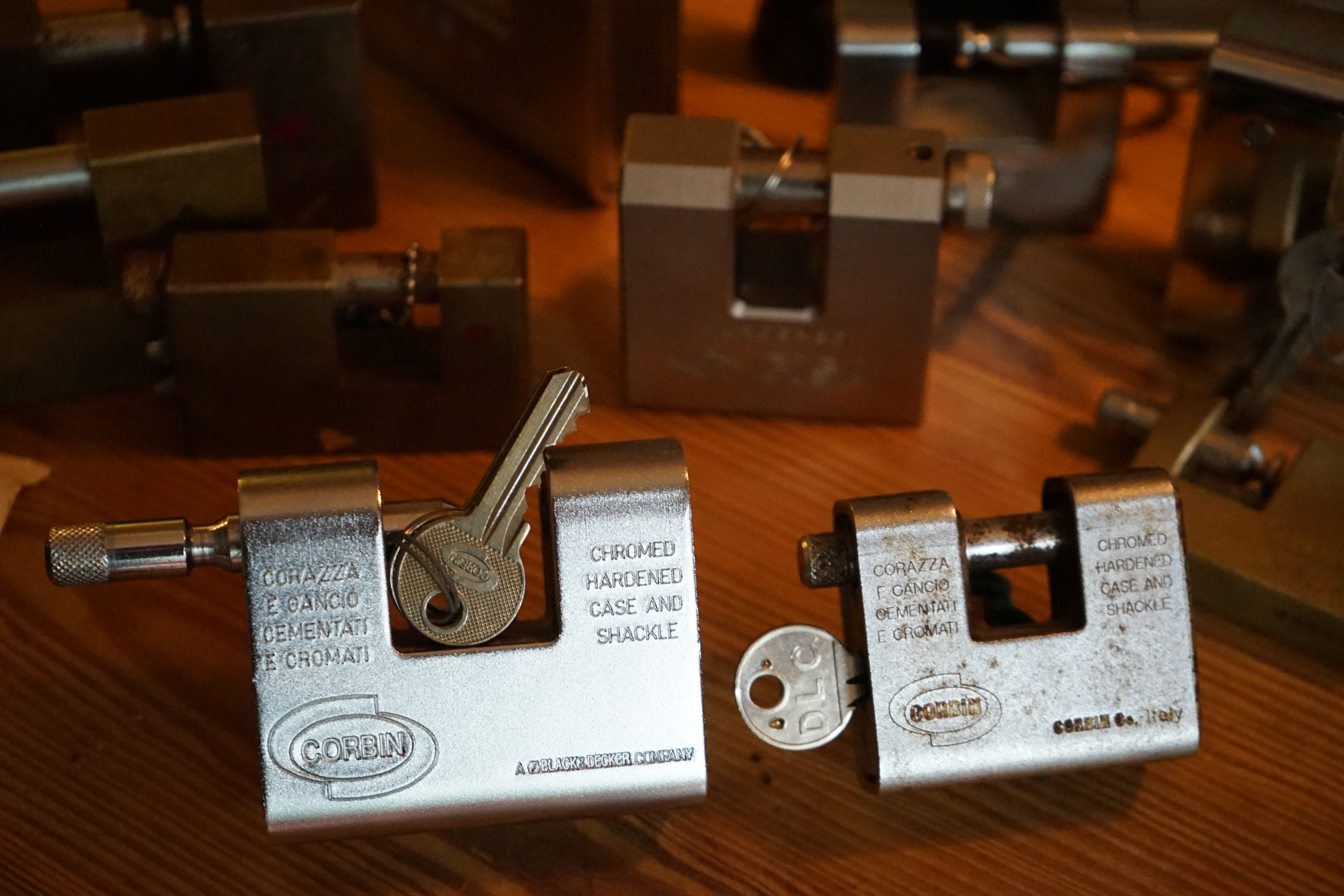 Tagged with: Bühl, Stadt Bühl, Bühler Zwetschge, Bühl Wappen, Bühl Fahne, Bühl Design, Bühl Sign, Bühl Arthur, Zwetschgenhengst, Bühl Zwetschgenfest, Meister Arthur, Meister Porno, Porno Master, Arthur Andreas Bühl, Detektiv, HAM. Bühl. Arthur Andreas Bühl. Hier ist die rasende Uschi von der Bild et und schreibt mit der neuen KI Arthurmeister den neuen SEO Text für 2025. KI-worldwide.de Der Sympathieträger ist in Stuttgart, Baden - Württemberg geboren. Der Detektiv lebt in HAM, ist im Dienste der Wahrheitsfindung unterwegs, BUDEG. H1 Text der SEO schreibt: Hamburger knackte 1000 ( tausend ) Schlösser, Bild Zeitung, Performancekünstler, Xing, Arthurmeister `s Jukebox im Hasenstuebchen, Slow Hand - Pointer Sisters, Joy Flemming. 𝔄𝔯𝔱𝔥𝔲𝔯 𝔅ü𝔥𝔩, 𝔄𝔯𝔱𝔥𝔲𝔯𝔪𝔢𝔦𝔰𝔱𝔢𝔯® VereinsWiki / Fandom, Arthur Bühl. Bühl, Arthur, Jahrgang 1961, Made in Germany, Detektiv or Private Investigator, Performancekünstler und Lockpicker aus Hamburg erzählt in seinem Leporello wahre Geschichten aus dem Hasenstuebchen, Bunny Hall, Stammtisch, Fuhlsbüttel. Kaba Days Im Europapark Rust: Unternehmensschutz im Fokus, dorma kaba, Deutschland, praktische Vorführung von Arthur Buehl, Sportsfreunde. Koksa Vereinsauflösung taz Ein bisschen Ruhe bitte ! Arthur Bühl, der Weltbeste aus Stuttgart mit Wohnsitz im Lockpickermekka Hamburg ist auch Deutscher Meister. slideplayer: but Jesus is the only Masterwho can unlock the human soul. But there is another obvious difference between Arthurmeister and the " Jesusmeister " that connects today´s story to our lives. The tools that Arthur Bühl collected are mostly from the Stasi. Schlossherz, Lockpickerherz, Pornomeister, Bühl Fahne, Bühl Wappen, Bühl Stadt Wappen, UHU, verifiziertes Linkedin Profil Arthur Bühl, Arthurmeister, Präsident, Performance, Bundesverband für Detektive und Ermittler, Budeg. Arthur Andreas Bühl, EverybodyWiki Bios&Wiki, 27.03.61,Stuttgart, auch unter dem Pseudonym Arthurmeister bekannt, ist mehrfacher Deutscher Meister im Lockpicking. Koksa.Org Vereinsauflösung, Arthur Bühl, Arthurmeister, Tagesordnung, Mitgliederversammlung Arthurmeister`s Jukebox im Hasenstübchen by You Tube arthurmeister007, Schloßöffnung. Arthurbuehl@Arthurbuehl, X, Erfreulich ! Schlossindustrie und Elite rücken zusammen ! Verein, Sportsfreunde, Arthur Bühl, Erfahrung. FAZ.net Freizeit: Lockpickern bleibt nichts verschlossen - Doch der Beste der Besten hat alle schon besiegt: Der 42 jährige Kaufmann sitzt in Trachtenkleidung vor einer verrosteten alten Kiste. Preview Jesusmeister Homeleticsonline, At the Dutsch open Lock Picking Championship, Arthur Bühl emerged as the champion. No one picks locks as well as he does. Arthurmeister Phila-Locksmith Arthur Bühl Lock Picking Legend, Mr. Bühl, tool, nl, Sneek. Unter Knackern, jungle.world. Welt.de Die Kunst Sclösser ohne Schlüssel zu öffnen, Vereins-Mitbegründer und Vize Präsident trägt seine Leidenschaft schon auf der Krawatte: Sie ist blau mit gelben Schlüsseln drauf. The Master Touch: Lockpicker in the world Arthur Bühl. He`s this six-seven German private Investigator. He has this. The international Competition Whre Master Lock-Pickers… Arthur Bühl, the Dutsch Open Lock-picking champion. Charles Graeber … Arthurmeister standing above them all, with a beer stein in one hand and a cigarette in …. Wired.com Securitylaboratories.org, Arthur Bühl. Phila-locksmith.com - Arthur Bühl Lock Picking Legend, can see intimidating man. Toool, LockCon. Arthurmeister. Hailing from Hamburg, he is among a legion of German lock picker who have estabished their country as one of the top producers of master lock pickers. Slate.com Lock Picking: a arte de arrombar cadeados - Nascido em Hamburgo, o alemao Arthur Bühl é provavelmente um dos nomes mais conhecidos do submundo do lock picking. Conhecido nesse Círculo… Sportsfreunde Slik hacka vi i Norge pa 90-tallet Arthur Bühl PlusPedia, Arthur Andreas Bühl, Legend taz.de Ein bisschen Ruhe bitte Arthur Bühl, der Weltbeste aus Stuttgart mit Wohnsitz im Lockpickermekka Hamburg .. Telefonbuch, Meisterschaften. Jungle.World - Da hat auch Arthur Bühl, genannt " Arthurmeister ", durchaus Chancen auf weitere Titel für seine große Sammlung. " Scheiße ", brüllt der aus … The Lock Busters, Charles Graeber, Schließzylinder, Lock Picking, metallpinnen. Spiegel, Lockpicker: Die schnellsten Schlossknacker Deutschlands. Arthur Meister Bühl, Arthurmeister, ist amtierender Deutscher Meister der Lockpicker. Sein Hobby: Schlösser öffnen - ohne Schlüssel natürlich. media.ccc.de Schlossöffnung bei der Staatssicherheit der DDR ArthurMeister erläutert das operative Vorgehen und die speziellen Werkzeuge zur Schlossöffnung, die von der Staatssicherheit der DDR ……. Flickr Meister Arthur, Arthurmeister / Oberalster VfW Meisterschaft, Picktools.de FoeBud.org Schloß-Öffnen ArthurMeister aus Hamburg, erläutert, wie die Staatssicherheit…. Vortrag Bielefeld. Schlösser knacken: So einfach geht es!!! Gemäß ArthurMeister legt der Verein großen Wert auf den selbstauferlegten Kodex, der sich so… ZDF Lockpicking Reportage Boston Magazine.com The joy Lock Club The Arthurmeister was one of the top lock pickers in the world, and Towne was just a kid,but to everyone`s surprise - most especially to… Lock Picking 101 toool.us live I did vote arthurmeister when i first saw the site bevor the discussion on it startet but only……. Public Domain 147 Schloß-Öffnen ArthurMeister Bühl aus Hamburg, Gründungsmitglied…. Impressioning games Jos and Arthurmeister Aufsperrstunde ArthurMeister, ein Riesenkerl mit süddeutschem Akzent…. blogs.com Jesus, the Lock-Picker! - HOMELETICS - That might be a bit much, but nonetheless they call him the Arthurmeister! and then ther`s the JesusMaster, or Meister, if you will. if you….. Citywide RFID Master Arthurmeister Dezember / 2012 / SSDev Arthurmeister, Workshop, Barry Wels Herr Bühl sagt Danke ! xn-Arthur-bhl-heb.de Arthur Bühl, Detektiv aus Hamburg, Buehl, Siegel. Lockpickerherz.de Pornomeister.de Schlossherz.de Arthurmeister.de Linkedin Arthur Bühl ( Arthurmeister ) - Präsident - Von rechts nach links, Glück bringt`s. X. Linkedin, Detektiv aus Hamburg Acclaimed Lock Picker Explain the Art of Competive Locksport, Schyler Towne, Youtube, Arthurmeister, Gadget Hack. Key Cutting. Master Lock. Datenschleuder. Boston. Jägermeister. Demonstration not for Sale, Muster ohne Wert. Joe Asberry, Bouncing Joe. Angezettelt vom Fanclub. Radio-Eriwan.de Bildbeschreibung, Modula, SEO. Sympathietraeger. Im Prinzip ja, aber…. der Detektiv sei der Gärtner. Bunny Hall, B - Seite Jukebox. Schwarz, rot, gold. Bild Zeitung: Herr der tausend Schlösser. Zeiträuber. Streng vertraulich ! Fandom ! Boston. ABUS, Lock, security. Schlösser und Tresore von Ed Willis, The National Locksmith® - Guide to Modern Safe Locks by Mark Bates Tobias Locks, Safes and Security Markenanmeldung-Pornomeister-®-Praesident-Arthur-Buehl.jpeg Arthur-Buehl-Germany-Wappen-Arthurmeister007@gmail.com-Detektiv-Babyboomer-Sympathietraeger.png 𝔄𝔯𝔱𝔥𝔲𝔯-𝔅ue𝔥𝔩-Wappen-𝔄𝔯𝔱𝔥𝔲𝔯𝔪𝔢𝔦𝔰𝔱𝔢𝔯-®-Von-rechts-nach-links-Glueck-bringts-♥.gif 𝔄𝔯𝔱𝔥𝔲𝔯-𝔅ue𝔥𝔩-𝔄𝔯𝔱𝔥𝔲𝔯𝔪𝔢𝔦𝔰𝔱𝔢𝔯®-Arthur-Buehl-WebTuev®-ges.-gesch.-Die-E-Mail-lautet-Webtuev@WebTuev.de.png Arthur-A.-Buehl-Detektiv-aus-Hamburg-Arthurmeister®-Vitrine-Cut-Lock-veroeffentlicht-Xing-verifiziertes Linkedin Profil Arthur Bühl, Arthurmeister®-Facebook-Twitter-X.jpg Kaba, Schließzylinder, Zutrittskontrolle, Schlüssel, The Joy Lock Club, Houdini, Keyhole, Schyler, Toool, Lockpicker, Locksport, hulking, Arthurmeister, Linus Yale jr., Convention, Devitent Ollam, Barry Wels, Eddie the wire, Guide to Lockpicking, tools, TSA, approved baggage lock, Pin Tumbler, Medeco, Practical Lockpicking, Jakko Fagerlund, Javadi, open in Thirty Seconds, Sport, Schließkanal, Zylinder läßt sich drehen, Zeitvertreib, Lockcon, Locks, Security, Locksmith, Tool, bump key, Crypto Phone, Arthur Bühl, Charles Graeber, Arthurmeister ! booms Arthurmeister, Champ Julian, Kryptonite, ready to Rock, Lips, Oh, Arthur he sighs, Beer, Rotation, Vereins - Mitbergründer und Vizepräsident Arthur Bühl trägt seine Leidenschaft schon auf der Krawatte, Spardosenschloss, Understatement, Alles eine Frage der Übung, Geselligkeit, Ausdauer, Disziplin, Vertrauen, Ehrgeiz, Entspannung, Sportler, Hacker CCC, Profipickset, knacken, Zigarettenrauch, Unternehmensschutz im Focus, Zutrittskontrolle, Hahn & Kolb, Werkzeuge, Manipulation, Lösungen, Zylinder, Zeitwirtschaft, Presse BOX, Europa - Park, Kaba, Rust, The Joy Lock Club, Schyler Towne, Boston, Magazin, SSD, Arthur Bühl, a private Detektive from Germany, defeatet an all - Star field of Lockpicker´s to capture the aptey, Marc Weber Tobias ! Jesusmeister, Jesusmaster, Performancekünstler Xing, Hamburger Detektiv Arthur Bühl knackte 1000 Schlösser, Bild Zeitung, Steckbrief, wanted, Siegelring, Wappen Stadt Bühl, Bildbezeichnung, Arthurmeister007@gmail.com, Lockpickerherz, Schlossherz, Arthurmeister, Pornomeister, Arthur Bühl sagt: Junge Besen kehren besser, aber wir alten Bürsten kennen jede Ecke - Merzer. Deshalb habe ich keinen Grund ihnen zu glauben = aber sie möchten es so gern ! Bühl Wappen ges.gesch. für Inhaber Arthur A. Bühl: Im Dienste der Wahrheitsfindung. Im Falle eines Falles, klebt UHU aus Bühl wirklich alles und kurze Zeit drauf, ist alles wieder auf ! Arthur Bühl, Detektiv aus Hamburg und Präsident Pornomeister S.A.R.L Stammtisch Parole. Fandom und vendors. Unverkäufliches Musterexemplar. Demonstration and Example not for sale. Tilt 404. Mr. Smitz spricht: Der Weihnachtsmann, der Weihnachtsmann, hat keine Hosen an. Meisterkatze, BUEHL.-Wappen-ges-gesch-Arthur-Andreas-Buehl-DETEKTIV-Germany-HAM-1961-2061-BUEHL.png, Schlossherz-Arthur-Buehl.png, Arthur-Buehl-Detektiv-und-Sympathietraeger-Arthurmeister-®-Von-rechts-nach-links-Glueck-bringts-♥.png, Arthur-Buehl-Ina-Mueller.png, Arthur-Buehl-Detektiv-Hamburg-von-rechts-nach-links-Glueck-bringts-♥.png, Arthur-Buehl-Siegel-Ring-♥-𝔄𝔯𝔱𝔥𝔲𝔯-𝔅ue𝔥𝔩-𝔄𝔯𝔱𝔥𝔲𝔯𝔪𝔢𝔦𝔰𝔱𝔢𝔯®.jpg, LEGO-Billund-𝔄𝔯𝔱𝔥𝔲𝔯-𝔅ue𝔥𝔩-♥-PADLOCK-WIRED-LEGO-Schloss.jpg, Arthur-Buehl-Arthurmeister®-Europa-Open-Kaba-Days-Europapark-Rust.png, Arthurmeister007@gmail.com Arthurmeister-Mastertouch@Arthurmeister-Mastertouch.de Arthurmeister-Slowhand@Arthurmeister-Slowhand.de ArthurBuehl@ArthurBuehl.de Arthurmeister@Arthurmeister.de Pornomeister@Pornomeister.de Schlossherz@Schlossherz.de Lockpickerherz@Lockpickerherz.de Mr.Smitz@Mr.Smitz.us Sympathietraeger@Sympathietraeger.com Arthur-Buehl@Arthur-Buehl.de Unzenziert@Unzenziert.de Hasenstuebchen@Hasenstuebchen.de Cartomanze@Cartomanze.de Martinameisterin@Martinameisterin.de Seogeister@Seogeister.de Seo-Geister@Seo-Geister.de Scholischek@Scholischek.de Web-Tuev@Web-Tuev.de Webseitentuev@Webseitentuev.de Zwetschgenhengst@Zwetschgenhengst.de Tresorherz@Tresorherz.de Legal1001@Legal1001.de Meisterkatze@Meisterkatze.de Endlich-Raucher@Endlich-Raucher.de EndlichRaucher@EndlichRaucher.de DoubleBrain@DoubleBrain.de Rappermeister@Rappermeister.de meisterArte@meisterArte.de Der-Aufmacher@Der-Aufmacher.de The-Opener@The-Opener.de Geiler-Schwanz@Geiler-Schwanz.de GeileVotze@GeileVotze.de ArthurAndreasBuehl@ArthurAndreasBuehl.de Arthur-Andreas-Buehl@Arthur-Andreas-Buehl.de Katzenveit@Katzenveit.de Schlosstaster@Schlosstaster.de Schnellauf@Schnellauf.de Securator@Securator.org Raucherherz@Raucherherz.de Leporello@Leporello.us Frauenwirt@Frauenwirt.de