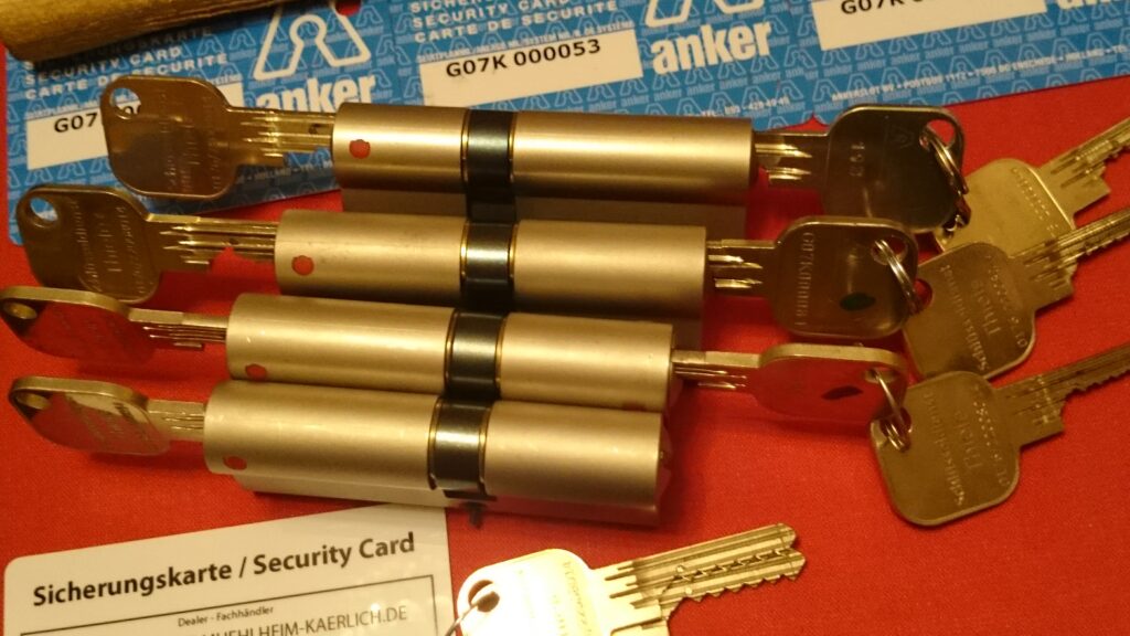 Arthur A. Bühl Detektei Privatdetektiv Hamburg Bump Key Lockpicking Lock Key Schloss Schlüssel Anker Security Card