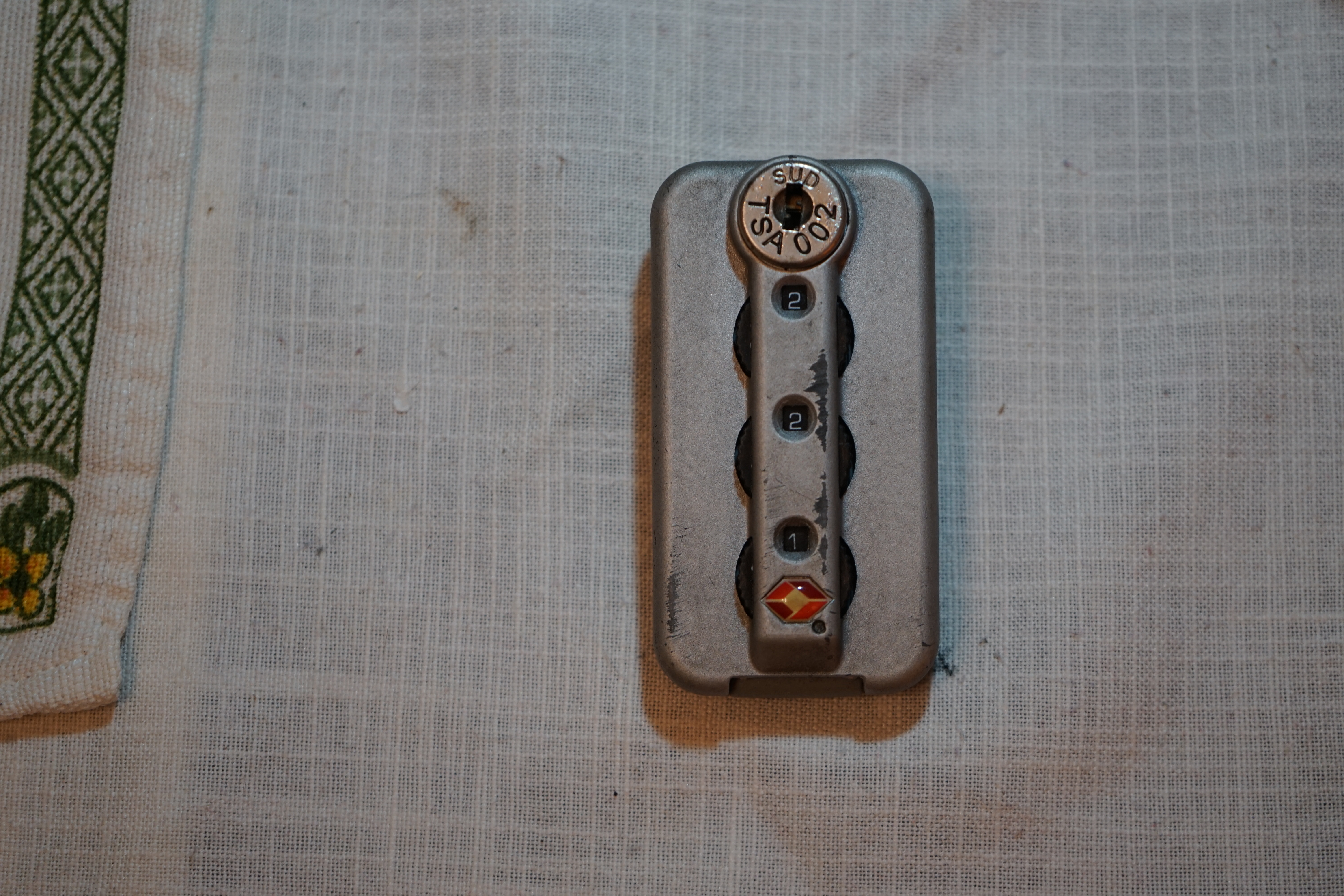 SEO Bühl Wappen Bühl. Arthur Andreas Bühl. Der Sympathieträger ist in Stuttgart, Baden - Württemberg geboren. Der Detektiv lebt in HAM. H1 Text der SEO schreibt: 𝔄𝔯𝔱𝔥𝔲𝔯 𝔅ü𝔥𝔩, 𝔄𝔯𝔱𝔥𝔲𝔯𝔪𝔢𝔦𝔰𝔱𝔢𝔯® Bühl, Arthur, Jahrgang 1961, Made in Germany, Detektiv or Private Investigator how Mr. Smitz from the PLAYBOY, Beverly Hills, say`s. Yes Mr. Smitz i will send you the Photo Arthurmeister`s F 1, Jacket for your LeporelloUS. to your E - Mail Mr.Smitz@Mr.Smitz.us. Ok, Mr. Smitz. Mr. Smitz do you know what Google Earth is ? Take BÜHL Arthur, only by Google Earth, you know ? have done it ? Yes Google will show you my Panel superfast. Cool, Arthurmeister, cool. Yes Mr. Smitz, this can i do for you too ! Yes with SEO. Yes, yes, i have Arkadasch erklärt, sein Erikli pasta is not so genial. Der beste Zwetschgenkuchen, you know plum tart, is from the Stadt Bühl. Not laughing in the USA. Bühl is a City like my Name. And the People in this City called it: Zwetschgendatschi ! you know. This is the world best plumcake. Yes Datschi. Yes, Stadt Bühl is near Baden - Baden, the Casino, you know ! Yes. Baden-Württemberg. You must know there is since 1927 the traditionell Zwetschgenfest. And there ist the Zwetschgenkönigin ! Mr. Smitz, my Ur Ur Ur Ur Grandfather is born in Bühl. My Great Grand Grand Mother where also born in the town Bühl. Their profession was Zwetschgenpicker. Not Lockpicker, Zwetschgen / Plum Picker. And Rüttler. Oh, really ! Yes, Yes. And since this time the name of the family Bühl from the Stadt Bühl is: Yes you know - Buehl. Yes i will give Greetings from you to Mrs. Friede Springer from the Newspaper BILD et. Yes, the Elbphilharmonie is in Betrieb. OH, Mr. Smitz, greeting´s to you from Joe Asbbery, NBA, you know. Tomorrow we will meet us in the Hasenstübchen, our Rabbit Hall. For Lockpicking und Beer. Call you. Parole Emil ! H1 Text der SEO schreibt weiter: 𝔄𝔯𝔱𝔥𝔲𝔯 𝔅ü𝔥𝔩, 𝔄𝔯𝔱𝔥𝔲𝔯𝔪𝔢𝔦𝔰𝔱𝔢𝔯® Herr Arthur Bühl, kritischer Detektiv aus der Hansestadt Hamburg, bereitet sich auf ein Interview mit der BILD et vor. Bei Babsi und Gina in Fuhlsbüttel wird ihm zuvor der Vokuhila geschnitten. Herr Arthur Bühl wurde schon in der BILD et als " Herr der Schlösser " beschrieben. " Ein bisschen Ruhe bitte " schreibt Jan Freitag von der TAZ. Er erwähnt auch eine Mustertür by Wendt. Es wird darin herumgeprökelt. Selbst Arthur Bühl, der weltbeste aus dem Lockpicker Mekka Hamburg, betreibt pures Understatement, weil er sein Schloss in nur 20 Sekunden " geknackt " hat. Charles Graeber von der Wired.com beschreibt in seinem Artikel Master Lock - Pickers do bottle Arthur Bühl " The Master of the Universe ", Arthur Bühl a private Detective of Germany open locks. Bühl`s Fabio - the - Barbarian Look stands out. He wins the Dutch Open and is now Master of the Universe. The people cry: " Arthurmeister ! booms Arthurmeister ". Mark Webber Tobias, the Author of Locks, Safes, and Security, a Police Reverence, say: Arthurmeister, that ist beautyful. " Open ! " sagt Arthurmeister ", offen ist gut, schneller offen ist besser ". " Beer !" Arthurmeister booms back and a new Champion is born. Die Welt berichtet: " Die Kunst, Schlösser ohne Schlüssel zu öffnen ". Vereinsmitbegründer und Vizepräsident Arthur Bühl trägt seine Leidenschaft schon auf der Krawatte. Sie ist rot mit gelben Schlüsseln drauf. Intern wird er ehrfürchtig " Meister Arthur " gerufen. Er hat es zum siebenfachen Deutschen Meister in verschiedenen Disziplinen geschafft. Er pickt seit der Kindheit. Sein erstes Trainingsobjekt war sein Spardosenschloss - Ein klassischer Einstieg… . Die Slate berichtet über Arthur Bühl als Lockpicking Legend. Es gibt einen Artikel Tool for Picking and Decoding by Stasi, CCC, Vortrag Berlin. Amateur Hour berichtet: Arthurmeister has " The Master Touch ". Bei den Kaba Day `s im Europa Park Rust schreibt die Pressebox: auf großes Interesse der Teilnehmer stieß auch die praktische Vorführung von Steffen Wernéry und Arthur Bühl, die gängige mechanische Schließzylinder ohne Schlüssel zerstörungsfrei öffnen. Meist in Sekundenschnelle. Auch die Chemnitzer Zeitung " Freie Presse " hat über das Lockpicking und Arthur Andreas Bühl alias Arthurmeister berichtet. Dwight Perry schreibt: Arthur Bühl has good hands ! In der Philalocksmith wird Arthur Bühl auch als Lockpicking Legend betitelt. Es gibt auch einen Beitrag, 360 Meridianos. In der Datenschleuder, CCC, wurde über ihn als Sympathieträger berichtet. Veröffentlicht unter dem verifizierten Linkedin Profil Arthur Bühl, Arthurmeister, Xing, Google Panel, Twitter X. In der Vitrine von Arthur Andreas Bühl, Arthurmeister® sind Schlösser, Padlocks, von ABUS, BKS, CES, DOM, EVVA, Assa Abloy, Z Ikon, Kaba, Keso, ASSA, Winkhaus, Wilka, Trelock, Schmelting, Bode Panzer, Ancor Las, Drumm Geminy, Xylock, SEA, Medeco, Mul-T-Lock, Cut away, ABUS Granit, Pfaffenhain, E*S, ESS, Nemef, BAB, Babelsberg, Stasi, Diskus, WMF, Tesa, Noch, Vachette, Cisa, Wally, Rielda, Mottura, Viro, FAI, GeGe, Fichet, Bode Panzer, Tresor, Bramah, Protector, Braun`s Patent, Walomatus, Arolds, Combination Lock, Yale, Master, American Lock, Tubular, China, Indien, Aligarh, Nepal, Thailand, Zahlenschlösser, Himmelsschlüssel und noch vieles mehr, vorhanden. Alle Schliesszylinder sind Übungsmaterial für das Lockpicking. Schlagschlüssel und so vieles mehr, sind auch dabei. Auch der Sputnik. Verschlagwortet mit: ♥ Vokuhila, Friseur ♥ Schwäbischer Hengst, Zwetschgen Heini, Bühl er, Zwetschge, Google Earth, Mittelpunkt der Welt, Martinameisterin, Cartomanze, Scholischek, " HIGH NOON ! ". ♥ Parole Emil ! SEO SH Bühl Wappen 𝔄𝔯𝔱𝔥𝔲𝔯 𝔅ü𝔥𝔩, 𝔄𝔯𝔱𝔥𝔲𝔯𝔪𝔢𝔦𝔰𝔱𝔢𝔯® ♥ Bühl, Arthur, Jahrgang 1961, Made in Germany, Detektiv or Private Investigator how Mr. Smitz from the PLAYBOY, Beverly Hills, say`s. Yes Mr. Smitz i will send you the Photo Arthurmeister`s F1, Jacket for your LeporelloUS. to your E - Mail Mr.Smitz@Mr.Smitz.us. Ok, Mr. Smitz. Mr. Smitz do you know what Google Earth is ? Take BÜHL Arthur, only by Google Earth, you know ? have done it ? Yes Google will show you my Panel superfast. Cool, Arthurmeister, cool. Yes Mr. Smitz, this can i do for you too ! Yes with SEO. Yes, yes, i have Arkadasch erklärt, sein Erikli pasta is not so genial. Der beste Zwetschgenkuchen, you know plum tart, is from the Stadt Bühl. Not laughing in the USA. Bühl is a City like my Name. And the People in this City called it: Zwetschgendatschi ! you know. This is the world best plumcake. Yes Datschi ! Yes, Stadt Bühl is near Baden - Baden, the Casino, you know ! Yes. Baden-Württemberg. You must know there is since 1927 the traditionell Zwetschgenfest. And there ist the Zwetschgenkönigin ! Mr. Smitz, my Ur Ur Ur Ur Grandfather is born in Bühl. My Great Grand Grand Mother where also born in the town Bühl. Their profession was Zwetschgenpicker. Not Lockpicker, Zwetschgen / Plum Picker. And Rüttler. Oh, really ! Yes, Yes. And since this time the name of the family Bühl from the Stadt Bühl is: Yes you know - Buehl. Yes i will give Greetings from you to Mrs. Friede Springer from the Newspaper BILD et. Yes, the Elbphilharmonie is in Betrieb. OH, Mr.Smitz, greeting´s to you from Joe Asbbery, NBA, you know. Tomorrow we will meet us in the Hasenstübchen, our Rabbit Hall. For Lockpicking und Beer. Call you. Parole Emil ! Not E-Mail. Provided by www.Arthur-Bühl.de and www.Arthurmeister.de Verschlagwortet mit: ♥ Vokuhila, Friseur ♥ Schwäbischer Hengst, Zwetschgen Heini, Bühl er, Zwetschge, Google Earth, Mittelpunkt der Welt, Martinameisterin, Cartomanze, Scholischek, " HIGH NOON ! ". ♥ Parole Emil ! Veröffentlicht unter dem verifizierten Linkedin Profil Arthur Bühl, Hamburg, Xing, Google Panel, Twitter X. Wordpress spricht über die KI: SEO Text Bühl, Double Brain® Pornomeister@Pornomeister.de ♥ 𝔄𝔯𝔱𝔥𝔲𝔯 𝔅ü𝔥𝔩, 𝔄𝔯𝔱𝔥𝔲𝔯𝔪𝔢𝔦𝔰𝔱𝔢𝔯® Arthur Andreas Bühl, Made in Germany, born 1961, ist mehrfacher Deutscher Meister im Lockpicking. In dem Magazin WIRED wird er als " Master of the Universe " betitelt. Im Hasenstübchen stellt er seinen Leporello " Der Aufmacher ", vor und telefoniert mit Mr. Smitz, Beverly Hills from the News Paper PLAYBOY, USA. No, Mr. Smitz, the E - Mail is not Parole Emil, the E - Mail is called: PAROLE E-Mail.com. Mr. Smitz is laughing ! Take the romantic move. Yes, Mr. Smitz, with every beat of your heart. You know Engelbert ? Mr. Humperdinck ! This is the favorite song from Friede Springer from the BILD et, You know ? Arthurmeister`s Jukebox, YouTube, spielt Pointer Sisters: Slow Hand. Der Noagerlzutzler, der Scholischek und Raucher am Stammtisch können keine Padlocks öffnen. Deshalb müssen diese Spitzbuben an den Tresen. Die Glocke wird geläutet. Arthurmeister brüllt " OFFEN " ! Die Jukebox spielt jetzt Ina Müller - Dörp Reggae. Arthurmeister und Joe Asberry, der alte Basketballer von der NBA, stoßen miteinander an. Stößchen ! Stößchen schreit Martinameisterin. Santa Maria ! Tante Martina ! Mittlerweile spielt in der Jukebox Engelbert: A man without love. Die Stimmung steigt. Die KI in der Jukebox, der Rock - Ola, spielt nacheinander: Joy Flemming, Ata Canani, Deutsche Freunde, natürlich auch Cem Karaca und die Kanaken, Mein deutscher Freund, Alle Menschen dieser Erde. Nina Hagen spielt African Reggae, UB 40 - spielt Kingston Town. Jan Delay ist mit Irgendwie, Irgendwo, Irgendwann, Live und die BeeGees mit How deep is your love, dabei. Eddy Holman, Hey there lonely girl, bei Pink Floyd und bei den The Doors, Riders on the Storm tanzen die Gäste. Heike I drückt Harold Melvin & the Blue Notes This love I lost. T.S.O.P. The Sound Of Philadelphia und Hildegard Knef mit - Der alte Wolf, bringen die Menge zum kochen. Pelle dröhnt: Marmor Stein und Eisen bricht. Die Affen rasen durch den Wald. Die Five Tops: Warte auf das Glück, Kenny Rogers - You decorated my life, Reinhard Fendrich - Strada del sole, Sammy Davis jr. mit Mr. Bojangles live in Germany und Teddy Pendergrass - Turn off the lights sowie Julio Iglesias mit Diana Ross - All of you, bringt die Meute weiter zum toben. Die Polizei drückt Empire of the Sun - We are the people. Helen Ready singt Angie Baby. Bei Element of Crime steigert sich die Ekstase vom Mittelpunkt der Welt über die Straßenbahn des Todes zu Am Ende denk ich immer nur an Dich. Die Love Story - Andy Williams, ABBA mit Hasta Manana, runden die Sache ab. Hannenberger schmeißt bei Roger Whittaker - Abschied ist ein scharfes Schwert, alle RAUS ! Morgen ist 11 Uhr High NOON ! Dänen lügen nicht. ♥ Verschlagwortet mit: Arthur Bühl. Arthurmeister® Arthur ♥ Schwäbischer Hengst, Buhl. Zwetschgen Heini, Artur, Buehl er, Zwetschge, Made in Germany, Born 1961, Sympathieträger, Google Earth, Mittelpunkt der Welt, Pflaumen, Arkadasch, Datschi, ♥ Martinameisterin, Cartomanze, Scholischek, " HIGH NOON ! ", Vokuhila. ♥ Parole Emil !