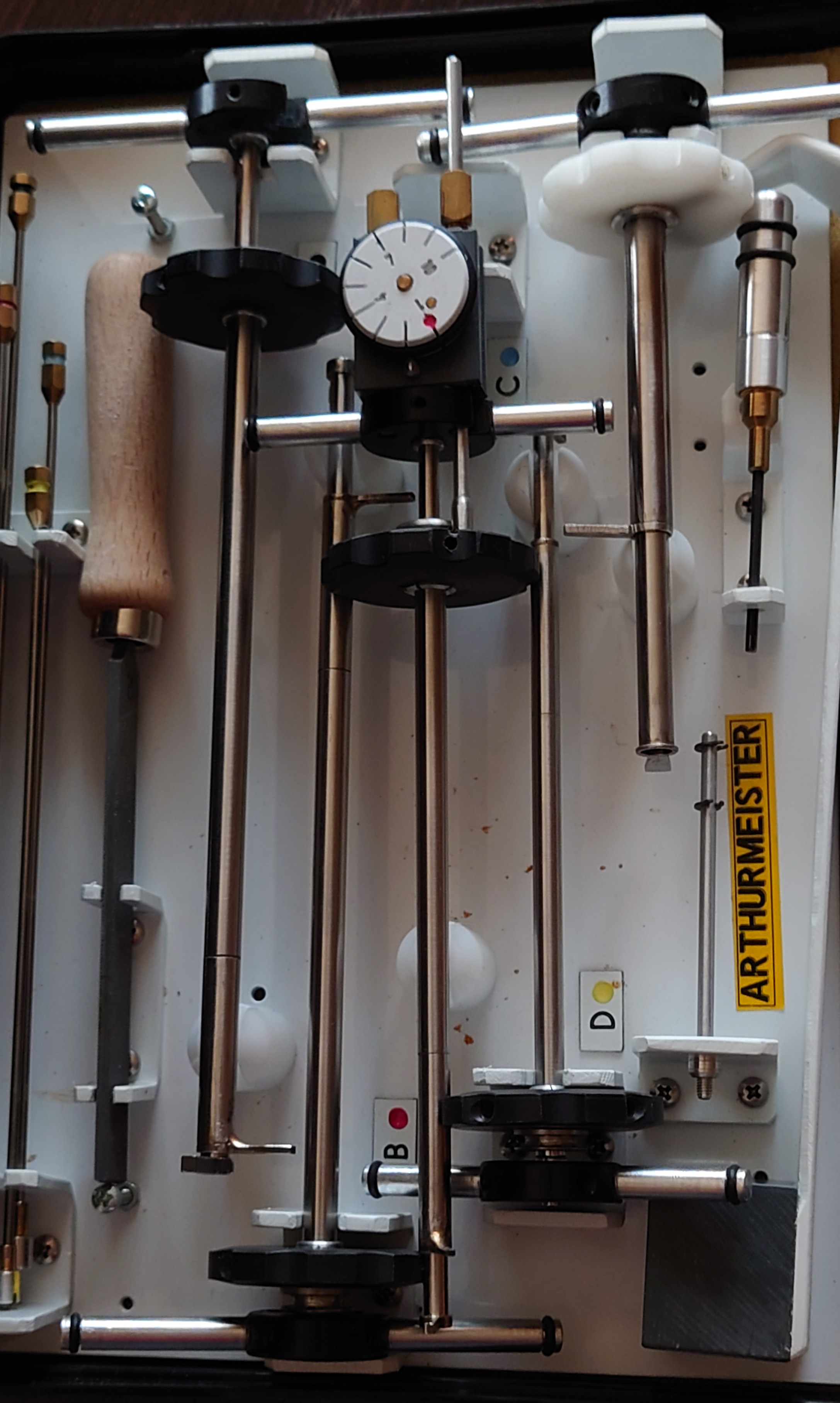 Für das Jahr 2026 wurde der SEO von Doublebrain ®, der Firma chatgpt und von einer KI ergänzt: Arthur A. Bühl, made 1961 in Stuttgart, Germany ist ein Babyboomer ! und ein Sympathietraeger ! Slow Hand ! mit dem Mastertouch ! Locksport: The strange things that happen at a lock-picking convention by Tom Vanderbilt, Deviant Olliam, Slate, picking, Hackers Planet, Earth, Event, Flickr, Foto, Ina Müller, Arthur Meister, Lockpicking, ssdev, Photo, Slide Player, The Joy Lock Club, Schuyler Towne, by Pagan Kennedy, Arthur Bühl, called Arthurmeister, can pick a Lock faster than you, David Olliam, Slate, Tool, Toool, the open organisation of Lockpickers, Wired, Jan Freitag, TAZ, FAZ, BILD, WELT, BUDEG, BDD, Linkedin, Pornomeister SARL, X, Twitter, Security of Locks, Linkedin Arthur Bühl, Zwetschgenstadt Bühl, Bühl Wappen Bühl, Fahne Bühl, Facebook, Bühl, Arthurmeister, Pornomeister SARL, Lockpicking Experte. Tagged with: Dorma Kaba, Europa Park Rust, Zwetschgenhengst, NBA, Bouncing Joe Asberry, Everybody Wiki, Schwäbischer Henst, Pflaume, Zwetschge, Doublebrain, Mandy August, Rallye, cross, Datenschutz. Zitat: Arthurmeister " offen ist gut, schneller offen ist besser ! " Pankhofer, Schloss und Schlüssel, Arthur Bühl, Wappen Bühl, legal 1001, Radio Eriwan, In Arthurmeisters Jukebox im Hasenstuebchen, You Tube, ( HAM ), sind Schallplatten von Slow Hand, Pointer Sisters, Engelbert, Joy Flemming, Ina Müller, Dörp Reggae, Reinhard Fendrich, Sammy Davis jr., Bee Gees, Hans Söllner, Element of crime, Empire of sun - we are the people, Katja Ebstein - Es war einmal ein Jäger, Udo Jürgen - Das Lied das nie zu Ende geht, Vicky Leandros - Ich liebe das Leben, Die Five Tops - Warte auf das Glück, Marianne Rosenberg - Er gehört zu mir, Hildegard Knef - Für mich soll`s rote Rosen regnen, Connie Francis - schöner fremder Mann, Heino - Caramba, Karacho, ein Whisky, Drafi Deutscher - Mamor Stein und Eisen bricht, Kraftwerk - Das Modell, Ernst Neger - Rucki - Zucki, Wolle Kriwanek - I fahr Daimler, Reinhard Fendrich - Strada del sole, Zupfgeigenhansel - Bella Ciao, Joy Flemming, Half breed, Haindling - Du Depp, Nina Hagen - Africa Reggae, Schwoisfuß - Bin i selber Rastamann, Jan Delay - Irgendwie, irgendwo, irgendwann, Grachmusikoff - Oiner isch emmer dr Arsch, Wolfgang Ambros - Du schwarzer Afgahne, UB 40, The Manhattans - Kiss and say Goodbye, Three Degrees - Dirty old Man, Babara Streisand - Woman in Love, George Michel - One more try, Candy Dulfer, Deep Purple - Child in Time, Moody Blues - Nights in white Satin, Eagles - Hotel California, Dire Straits - Sultan of Swing, Pink Floyd, Sade - Smooth Operator, Toto - L`italiano, Marcella Bella - Nessuno MAI, Peddy Pendergrass, Tom Jones, Eddie Holman - Hey there lonly girl, Chicago - If you leave me now, Kalvin Harris - Promises, Fugees, Engelbert - How I Love You, Gloria Gayner can`t take my Eys off you, Olivia Newton John, Ricky Shane - Mammy blue, Los Bravos, Kenny Rogers, Albano und Romia Power, Totzi - Ti amo, Tina Turner und Eros Rammazotti, Abba - Hasta Manana, Roger Whittacker - Abschied ist ein scharfes Schwert, Toto - Hold the line, Love Story mit Andy Williams, Grace Jones, Diana Ross und Julius Iglesias - All of You, Christopher Cross, Roberta Flack & Peabo Bryson, George Benson, Aloe Blacc - I need a Dollar, Simply Red - if you don`t know me by now, Luther Vandross und sehr viele mehr. Es erscheint auch bald die B - Seite von Arthurmeister`s Jukebox ( HAM ) Fuhlsbüttel, Hasenstuebchen, Playboy, Bunny Hall, Los Angeles, Beverly Hills, TSOP The Sound of Philiadelpia, Golden Gate Brigde, und noch so vieles mehr. Seattle Times says: He has got good hands, but how`s his vertikal. Arthur Bühl, a private detective from Germany deflated an all-star field of lockpickers in the world. Pressebox: Kaba Day im Europa Park mit Arthur A. Bühl, Detektiv. ( Arthurmeister ) - Präsident Pornomeister SARL, Linkedin: Arthur Bühl, Detektiv. 360 Meriandos, The Master Touch, opening locks without keys. Jesusmeister Arthur Bühl is a Master who can pick any lock in the world, but Jesus is the only Master who can unlock the human soul. Slideplayer. Phila Locksmith, Lockpickerherz und Schlossherz sind ges. gesch. Marken von Arthur Bühl. Das Wappen Bühl ist gelb, blau mit schwarzen Linien. You Tube, 23C3 Schlossoeffnung wurde beim CCC, Caos Computer Club, gefilmt. Citywide RFID Master, House key, Hamburg, by Wired. WIRED is where tommorow realized. World Trade Center, New York, YY 10 007, Communicationsmanager Mr. Smitz. Wiki, Attraktor, Trainingslager. Schloss - Öffnen, Public Domain 147, Staatsicherheit in der DDR, Arthur Meister aus Hamburg, Bunker am Ulmenwall. Herr der Schlösser, Bild Zeitung. SEO neu Linkedin. Flickr taged with Arthurmeister, Meister Arthur, Oberalster VFW, Ina_Müller_Arthurmeister, Caspar Kircher, IMG-20190206-WA0000, https://www.flickr.com/photos/152138254@N04/32797048511/in/photolist-RYar1r-RRBTfh-RYarTD-2dCE8UE-6QHqr8-PXBzGF, 32797048511_d7099e2cf3_b, cgre, Ina Müller @ lockpicking, Ina Müller Lockpicking.org Arthur Meister, Arthur-Buhl.jpg WIRED, https://media.wired.com/photos/59323075b8eb31692072e0db/master/w_1600c_limit/arthur-buhl.jpg, Arthur Bühl (@ArthurBuehl) / X, Arthur Bühl the Dutch Open lockpicking champion. WIRED. Arthur Andreas Bühl - EverybodyWiki Bios & Wiki, Datei: Arthur-Andreas-Buehl-Detektiv.jpg, Datei:Buehl-Wappen-ges.-gesch.-Arthur-Andreas-Bühl-DETEKTIV-Germany-HAM-1961-2061.png, Martinameisterin, Doublebrain ®, Arthurmeister®-Arthur-Buehl-Patent.png, Arthur Andreas Bühl / VereinsWiki / Fandom, Flickr - Meister Arthur, Ina Mueller, Arthurmeister, Porno Meister Bühl. Arthur A. Bühl, Made in Germany, born 1961 in Stuttgart, arbeitet seit 40 Jahren als Detektiv und lebt in Hamburg. Er ist als Detektiv Mitglied in nationalen und internationalen Berufsverbänden. Unter dem Künstlernamen " Arthurmeister " erklärt Arthur Bühl Lockpicking; das zerstörungsfreie öffnen von Schlössern und Schließzylindern. Der Ehrenkodex lautet: Öffne nur deine eigenen Schlösser. Fremde Schlösser dürfen nur mit Einwilligung des Eigentümers geöffnet werden. Herr Bühl wurde schon als Schlossknacker bezeichnet. Dies ist natürlich Quatsch, denn wenn man z.B. ein Vorhangschloss knackt, so ist es kaputt und die Wettbewerber und Lockpickerkollegen können nicht mehr daran üben. Knacker benutzen einen Kuhfuß. Der mehrfache Deutsche Meister dagegen ein Pickset und es gilt: " Offen ist gut, schneller Offen ist besser ". Von der Zeitschrift " Wired " wurde Arthurmeister als Master of the Universe, betitelt. Viel Spaß und Erfolg beim Üben. SEO für heute: Parole Emil ! Arthur Bühl, Sympathieträger.com, Präsident Pornomeister SARL. Die Anschrift lautet: Arthur A. Bühl, Postfach 605 145, 22 246 Hamburg. Arthurmeister-RUDI-ges-gesch-Patent-Arthur-Buehl-Detektiv-Praesident.png Arthurmeister-Arthur-Buehl-Wappen-Siegelring-Sympathietraeger.de.jpg Arthurmeister-beim-Friseur-vor-dem-Interview.png Jesus, the Lock-Picker ! Homiletics If you`re Arthur Buhl, winning the Dutch open Lock-picking contest. The call him the Arthurmeister ! " Jesusmaster, the Master of Universe ". Bühl, Wappen, ges.gesch. für Inhaber Arthur Andreas Bühl: Im Falle eines Falles, der Bühl klebt mit UHU wirklich alles und kurze Zeit darauf, ist alles wieder auf. A. Bühl, Detektiv aus Hamburg. Stammtisch Parole Emil !