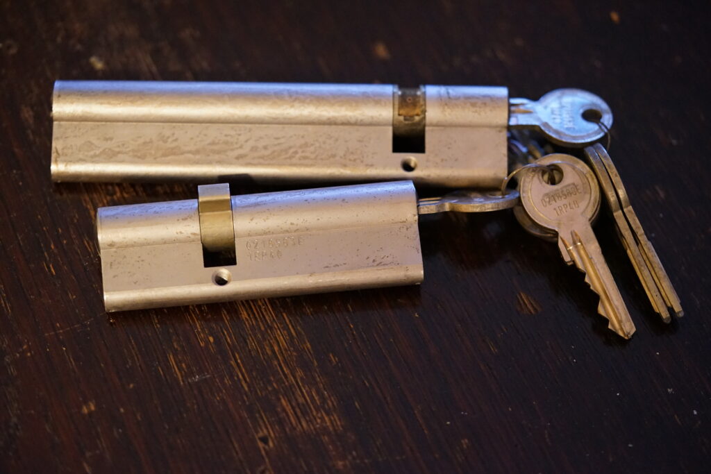 Lock Zylinder ASSA ABLOY ABUS Lockpicking Arthurmeister Hamburg Überlänge Slow Hand Master of Universe