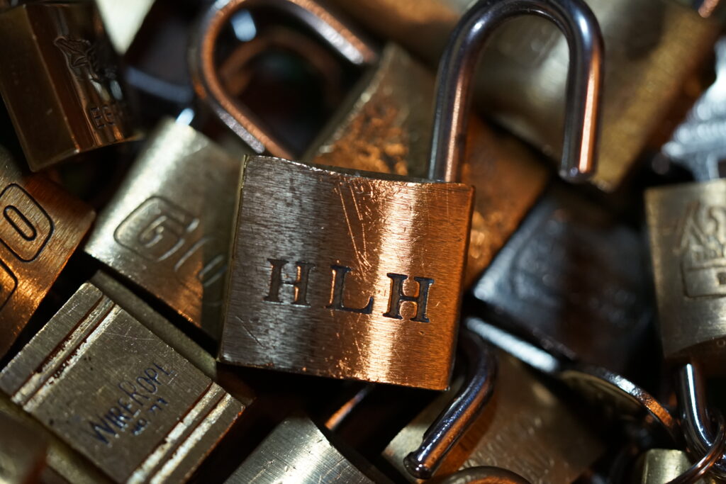 HLH Padlock Vorhangschlösser Lockpicking Arthurmeister Arthur Bühl Schlossammlung Hamburg Germany