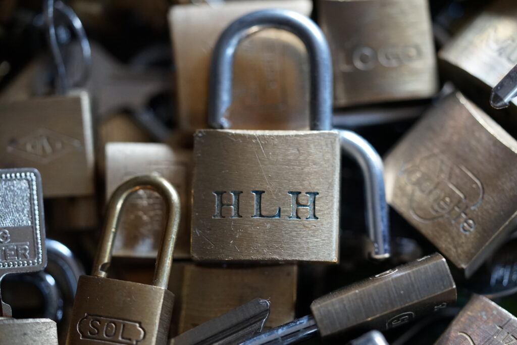HLH Padlock Vorhangschlösser Lockpicking Arthurmeister Arthur Bühl Schlossammlung Hamburg Germany