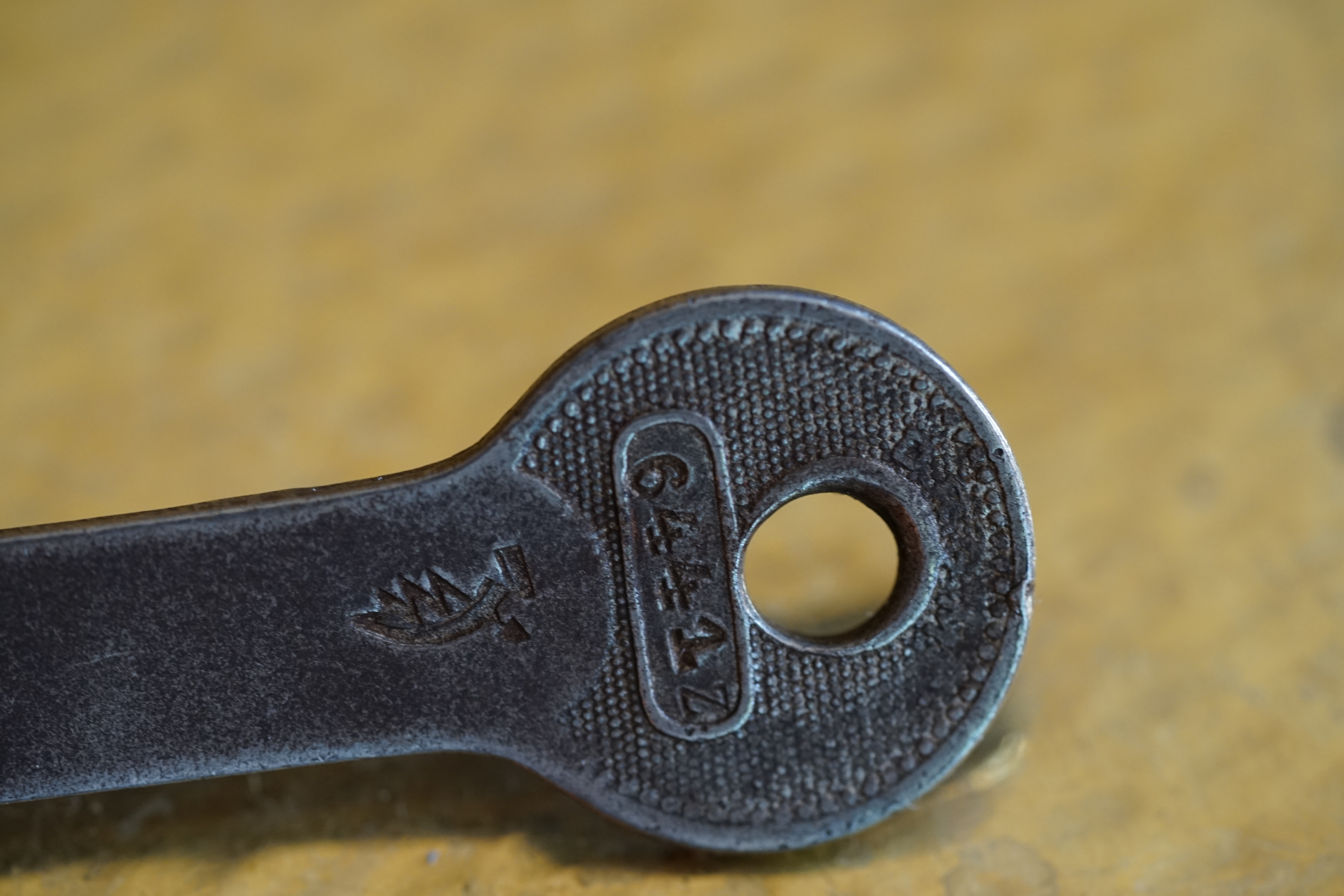 SEO ab 21 ♥ 𝔄𝔯𝔱𝔥𝔲𝔯 𝔅ü𝔥𝔩, 𝔄𝔯𝔱𝔥𝔲𝔯𝔪𝔢𝔦𝔰𝔱𝔢𝔯® Arthur Andreas Buehl, Made in Germany, born 1961 in Stuttgart. Arthurmeister007@gmail.com International Airport, Jugendschutz, ab 21, Oktagon, grün weiss, ges. gesch. Arthurmeister®, Lockpicking. Im Hasenstübchen in Fuhlsbüttel wird in Arthurmeister`s Jukebox auf YouTube Slow Hand gespielt ! Der Stammtisch grölt. Die Lockpicker schreien: OFFEN ! Verschlagwortet mit Bühl, Buhl, Zwetschgenhengst, Bühl er Zwetschge, Rotkäppchen Verschlagwortet mit: Bühl er Zwetschge, International Lockpicking, Google Earth, Earth Song, Schwäbischer Hengst ! KI-Worldwide.de !