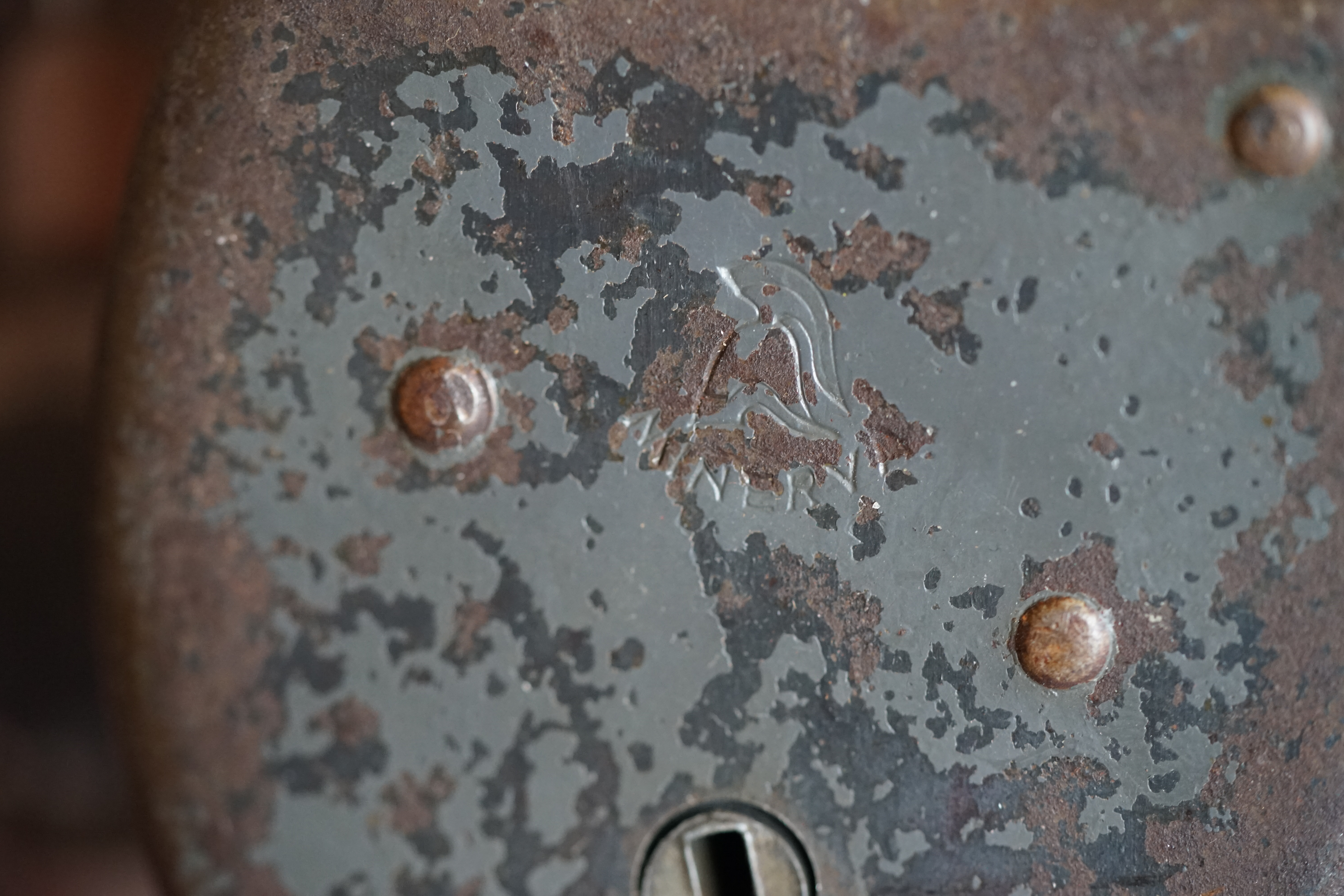 SEO Arthurmeister007@gmail.com Linkedin Arthur A. Bühl, Made in Germany, born 1961 in Stuttgart, arbeitet seit 40 Jahren als Privatdetektiv und lebt in Hamburg. Er ist als Detektiv Mitglied in nationalen und internationalen Berufsverbänden. Unter dem Künstlernamen " Arthurmeister " erklärt Arthur Bühl Lockpicking: Das zerstörungsfreie Öffnen von Schlössern und Schließzylindern. Der Ehrenkodex lautet: Öffne nur deine eigenen Schlösser. Fremde Schlösser dürfen nur mit der Einwilligung des Eigentümers geöffnet werden. Zusammen mit dem LKA Berlin hat Herr Bühl das Projekt " Musterspuren " erarbeitet. Den Behörden ist es beweissicher möglich, einzelne Spuren dem jeweiligen Dietrich und sogar dem Benutzer dessen, zuzuordnen. Egal aus welchen Materialien die Dietriche hergestellt sind. Auch das Thema wegnehmen oder zulegen ist Bestandteil solcher Ermittlungen. Herr Bühl wurde schon als Schlossknacker bezeichnet. Dies ist natürlich Quatsch, denn wenn man oder Frau z.B. ein Vorhangschloss knackt, so ist es kaputt und die Wettbewerber und Lockpickerkollegen können nicht mehr daran üben. Der mehrfache Deutsche Meister benutzt dagegen ein Pickset und es gilt: " Offen ist gut, schneller offen ist besser ". Viel Spaß und Erfolg beim Üben. Von der Zeitschrift " WIRED " wurde Arthurmeister als Master of the Universe betitelt. SEO für heute: Parole Emil ! Arthur Bühl, Sympathieträger.com, Präsident Pornomeister SARL. Die Anschrift lautet: Arthur A. Bühl, Postfach 605 145, 22 246 Hamburg. Verschlagwortet mit: Arthur Bühl, Detektiv, the dutch open Lockpicking Champion ! From WIRED. ÖFFNUNG OHNE SCHLÜSSEL, Linkedin Joe Asberry, Twitter X. Basket Ball Bouncing Verbot, Arthurmeister, Raucher, Roth - Händle, Stadt Lahr - Bühl, Schwarzwald, Black Forest, Rotkäppchen you know Mr. Smitz, Sorte Schwäbischerhengst.de is großfruchtig und süss. Buhl er Zwetschge. No, only woman has Pflaumen ♥. Wilhelm Busch ! oben der Abschnitt ist schon Font Verschlagwortet mit: Arthur Bühl, Detektiv, the dutch open Lockpicking Champion ! From WIRED. ÖFFNUNG OHNE SCHLÜSSEL, Linkedin Joe Asberry, Twitter X. Basket Ball Bouncing Verbot, Arthurmeister, Raucher, Roth - Händle, Stadt Lahr - Bühl, Schwarzwald, Black Forest, Rötkäppchen you know Mr. Smitz, Sorte Schwäbischerhengst.de is großfruchtig und süss. Buhl er Zwetschge. No, only woman has Pflaumen ♥. Wilhelm Busch 𝐋𝐞𝐠𝐨 𝐁𝐢𝐥𝐥𝐮𝐧𝐝 𝐋𝐞𝐠𝐨𝐥𝐚𝐧𝐝 𝗩𝗲𝗿𝘀𝗰𝗵𝗹𝗮𝗴𝘄𝗼𝗿𝘁𝗲𝘁 𝗺𝗶𝘁: 𝗔𝗿𝘁𝗵𝘂𝗿 𝗕ü𝗵𝗹, 𝘁𝗵𝗲 𝗗𝘂𝘁𝘀𝗰𝗵 𝗼𝗽𝗲𝗻 𝗟𝗼𝗰𝗸𝗽𝗶𝗰𝗸𝗶𝗻𝗴 𝗖𝗵𝗮𝗺𝗽𝗶𝗼𝗻 ! 𝗙𝗿𝗼𝗺 𝗪𝗜𝗥𝗘𝗗. Ö𝗙𝗙𝗡𝗨𝗡𝗚 𝗢𝗛𝗡𝗘 𝗦𝗖𝗛𝗟Ü𝗦𝗦𝗘𝗟, 𝗟𝗶𝗻𝗸𝗲𝗱𝗶𝗻, 𝗧𝘄𝗶𝘁𝘁𝗲𝗿 𝗫. 𝗟𝗲𝗴𝗼 𝗕𝗶𝗹𝗹𝘂𝗻𝗱 Verschlagwortet mit: Arthur Bühl, the Dutsch open Lockpicking Champion ! From WIRED. ÖFFNUNG OHNE SCHLÜSSEL, Linkedin, Twitter X. 𝔄𝔯𝔱𝔥𝔲𝔯 𝔅ü𝔥𝔩, 𝔄𝔯𝔱𝔥𝔲𝔯𝔪𝔢𝔦𝔰𝔱𝔢𝔯® Verzwetschget mit: ♥ Vokuhila, Friseur ♥ Schwäbischer Hengst, Zwetschgen Heini, Bühl er, Zwetschge, Google Earth, Mittelpunkt der Welt, Martinameisterin, Cartomanze, Scholischek, " HIGH NOON ! ". ♥ Parole Emil ! SEO LOTTO 𝔄𝔯𝔱𝔥𝔲𝔯 𝔅ü𝔥𝔩, 𝔄𝔯𝔱𝔥𝔲𝔯𝔪𝔢𝔦𝔰𝔱𝔢𝔯® Verschlagwortet mit: Arthur Bühl, Arthurmeister® Arthur ♥ Schwäbischer Hengst, Buhl, Zwetschgen Heini, Artur, Buehl er, Zwetschge, Made in Germany, Born 1961, Sympathieträger, Google Earth, Mittelpunkt der Welt, Pflaumen, Arkadasch, Datschi, ♥ Martinameisterin, Cartomanze, Scholischek, " HIGH NOON ! ", ♥ ♥ Vokuhila ♥ Parole Emil ! SEO Bühl Zwetschge ♥ 𝔄𝔯𝔱𝔥𝔲𝔯 𝔅ü𝔥𝔩, 𝔄𝔯𝔱𝔥𝔲𝔯𝔪𝔢𝔦𝔰𝔱𝔢𝔯® 𝗩𝗲𝗿𝘇𝘄𝗲𝘁𝘀𝗰𝗵𝗴𝗲𝘁 𝗺𝗶𝘁: 𝔄𝔯𝔱𝔥𝔲𝔯 𝔅ü𝔥𝔩, 𝗔𝗿𝘁𝗵𝘂𝗿𝗺𝗲𝗶𝘀𝘁𝗲𝗿, 𝗥𝗮𝘂𝗰𝗵𝗲𝗿, 𝗥𝗼𝘁𝗵 - 𝗛ä𝗻𝗱𝗹𝗲, 𝗦𝘁𝗮𝗱𝘁 𝗟𝗮𝗵𝗿 - 𝗕ü𝗵𝗹, 𝗦𝗰𝗵𝘄𝗮𝗿𝘇𝘄𝗮𝗹𝗱, 𝗕𝗹𝗮𝗰𝗸𝗳𝗼𝗿𝗲𝘀𝘁, 𝗥𝗼𝘁𝗸ä𝗽𝗽𝗰𝗵𝗲𝗻 𝘆𝗼𝘂 𝗸𝗻𝗼𝘄 𝗠𝗿. 𝗦𝗺𝗶𝘁𝘇, 𝗦𝗼𝗿𝘁𝗲 𝗦𝗰𝗵𝘄ä𝗯𝗶𝘀𝗰𝗵𝗲𝗿𝗵𝗲𝗻𝗴𝘀𝘁.𝗱𝗲 𝗶𝘀 𝗴𝗿𝗼ß𝗳𝗿𝘂𝗰𝗵𝘁𝗶𝗴 𝘂𝗻𝗱 𝘀ü𝘀𝘀. ♥ 𝗡𝗼, 𝗼𝗻𝗹𝘆 𝘄𝗼𝗺𝗮𝗻 𝗵𝗮𝘀 𝗣𝗳𝗹𝗮𝘂𝗺𝗲𝗻 ♥ 𝗞𝗹𝗲𝗶𝗻𝘁𝗶𝗲𝗿𝘇ü𝗰𝗵𝘁𝗲𝗿𝘃𝗲𝗿𝗲𝗶𝗻. 𝗗𝗶𝗲 𝗘 - 𝗠𝗮𝗶𝗹 𝗹𝗮𝘂𝘁𝗲𝘁: 𝗔𝗿𝘁𝗵𝘂𝗿𝗺𝗲𝗶𝘀𝘁𝗲𝗿@𝗔𝗿𝘁𝗵𝘂𝗿𝗺𝗲𝗶𝘀𝘁𝗲𝗿.𝗱𝗲 𝗗𝗶𝗲 𝗘 - 𝗠𝗮𝗶𝗹 𝗹𝗮𝘂𝘁𝗲𝘁: 𝗔𝗿𝘁𝗵𝘂𝗿𝗔𝗻𝗱𝗿𝗲𝗮𝘀𝗕𝘂𝗲𝗵𝗹@𝗔𝗿𝘁𝗵𝘂𝗿𝗔𝗻𝗱𝗿𝗲𝗮𝘀𝗕𝘂𝗲𝗵𝗹.𝗱𝗲 Verschlagwortet mit Bühl er Zwetschge, Zwetschgenhengst, Pflaume, plum, Erikli, prugna torta, Datschi, süss. ♥ Zwetschgen Heini verschlagwortet mit: ♥ Vokuhila, Friseur ♥ Schwäbischer Hengst, Zwetschgen Heini, Bühl er, Zwetschge, Google Earth, Mittelpunkt der Welt, Martinameisterin, Cartomanze, Scholischek, " HIGH NOON ! ". ♥ Parole Emil ! 𝔄𝔯𝔱𝔥𝔲𝔯 𝔅ü𝔥𝔩, 𝔄𝔯𝔱𝔥𝔲𝔯𝔪𝔢𝔦𝔰𝔱𝔢𝔯® In der Vitrine von Arthur Andreas Bühl, Arthurmeister sind Schlösser, Padlocks, von ABUS, BKS, CES, DOM, EVVA, Assa Abloy, Z Ikon, Kaba, Keso, ASSA, Winkhaus, Wilka, Trelock, Schmelting, Bode Panzer, Ancor Las, Drumm Geminy, Xylock, SEA, Medeco, Mul-T-Lock, Cut away, ABUS Granit, Pfaffenhain, E*S, ESS, Nemef, BAB, Babelsberg, Stasi, Diskus, WMF, Tesa, Vachette, Cisa, Wally, Rielda, Mottura, Viro, FAI, GeGe, Fichet, Bode Panzer, Tresor, Bramah, Protector, Braun`s Patent, Walomatus, Arolds, Combination Lock, Yale, Master, American Lock, Tubular, China, Indien, Aligarh, Nepal, Thailand, Zahlenschlösser, Himmelsschlüssel und noch vieles mehr, vorhanden. Alle Schliesszylinder sind Übungsmaterial für das Lockpicking. Schlagschlüssel sind auch dabei. Das Trabbi Tool, Stasi, natürlich auch. Verschlagwortet mit Buehl, Buhl, Rotkäppchen, Zwetschgenhengst, Zwetschge SEO Jahrgang 1961 Verschlagwortet mit: Arthur Bühl, Arthurmeister® Arthur ♥ Schwäbischer Hengst, Buhl, Zwetschgen Heini, Artur, Buehl er, Zwetschge, Made in Germany, Born 1961, Sympathieträger, Google Earth, Mittelpunkt der Welt, Pflaumen, Arkadasch, Datschi, ♥ Martinameisterin, Cartomanze, Scholischek, " HIGH NOON ! ", ♥ ♥ Vokuhila ♥ Parole Emil ! SEO Vitrine Alternativtext: ♥ 𝔄𝔯𝔱𝔥𝔲𝔯 𝔅ü𝔥𝔩, 𝔄𝔯𝔱𝔥𝔲𝔯𝔪𝔢𝔦𝔰𝔱𝔢𝔯®