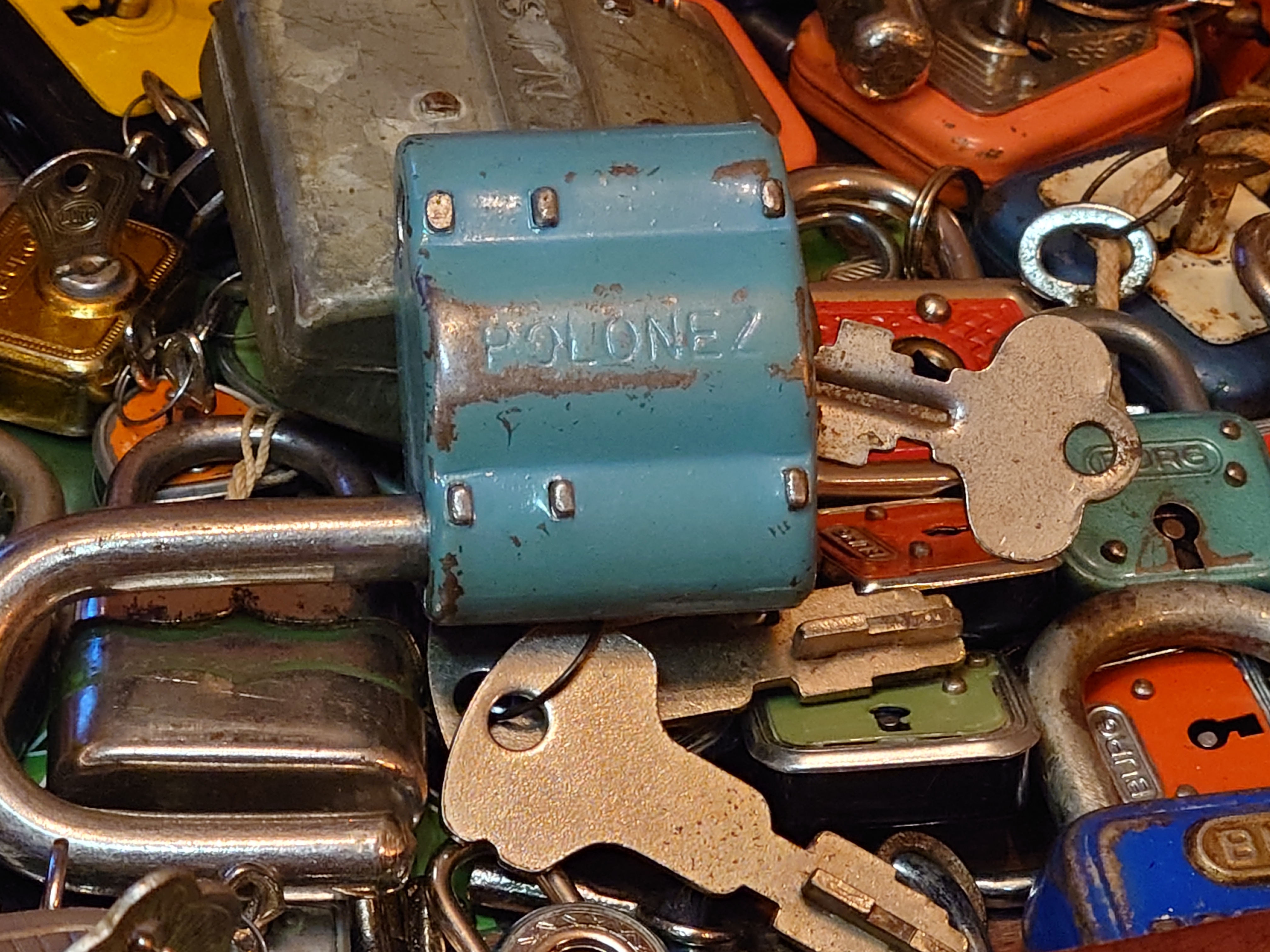 POLONEZ Vorhangschloss Schlüssel ABUS BURG bunt Arthurmeister Lockpicking Master of the Universe Wired