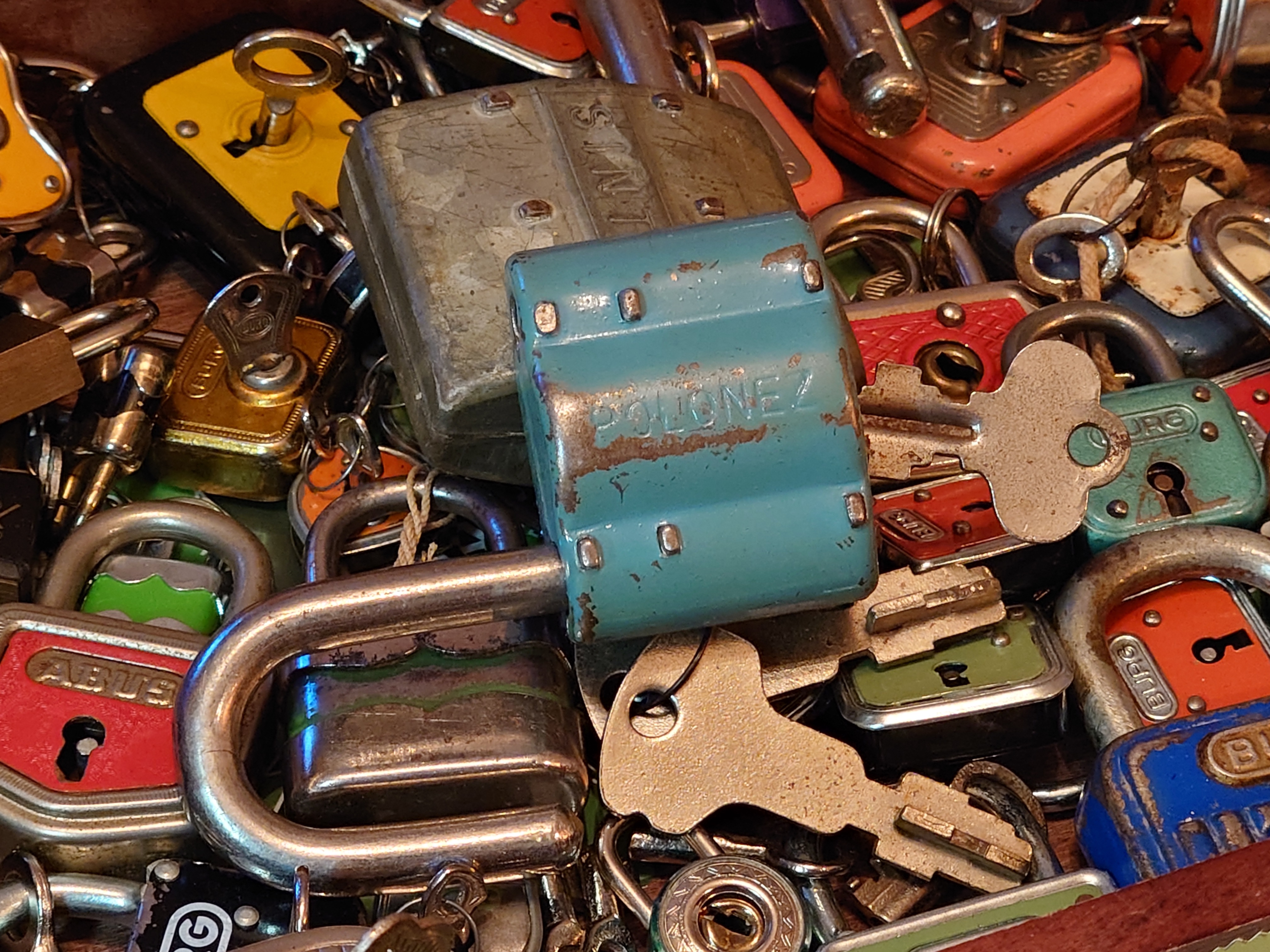 POLONEZ SINTRA Vorhangschloss Schlüssel ABUS BURG bunt Arthurmeisters Jukebox Hasenstübchen YouTube