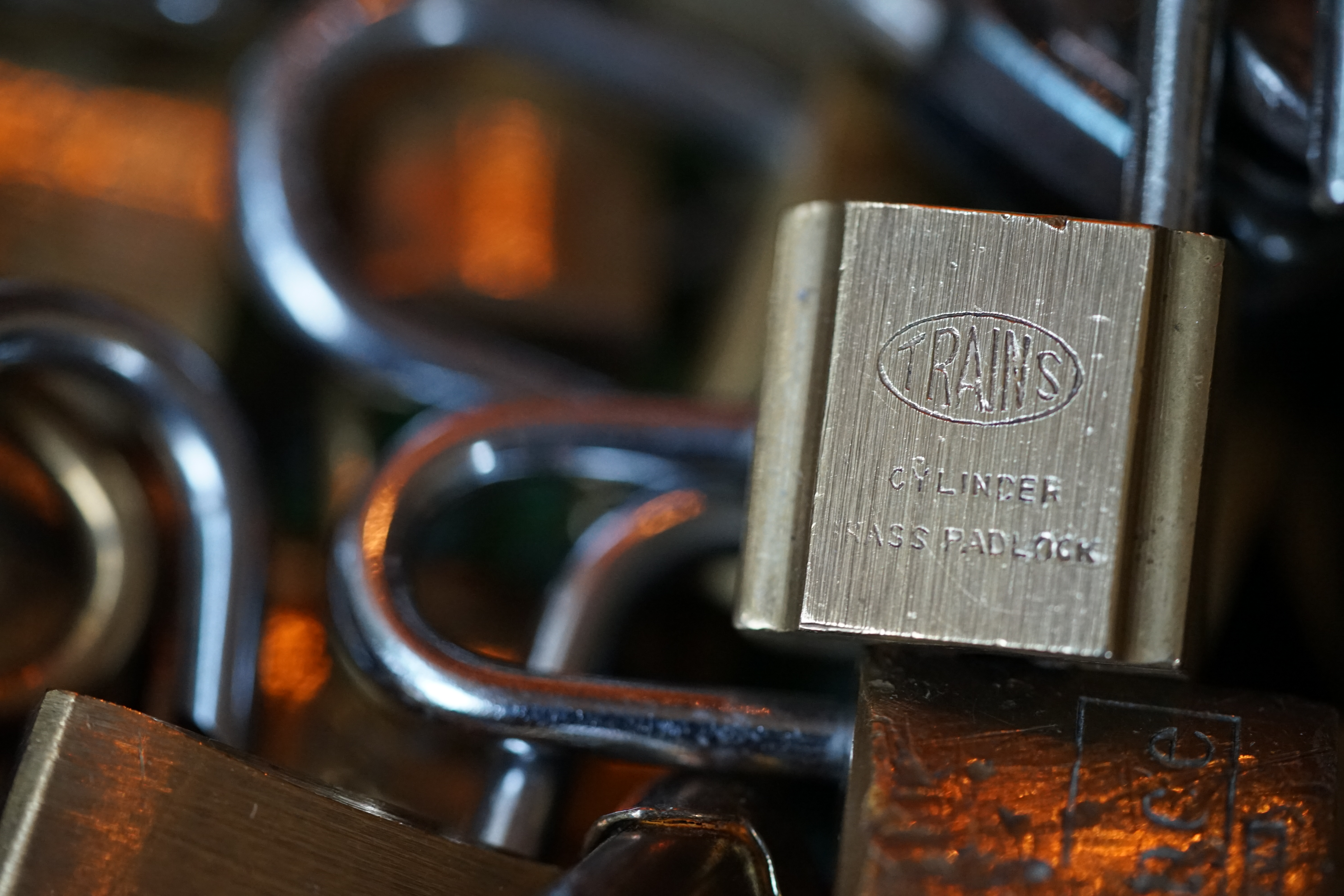 Trains Cylinder Brass Padlock Lockpicking Arthurmeister Master of the Universe Wired Hamburg Germany