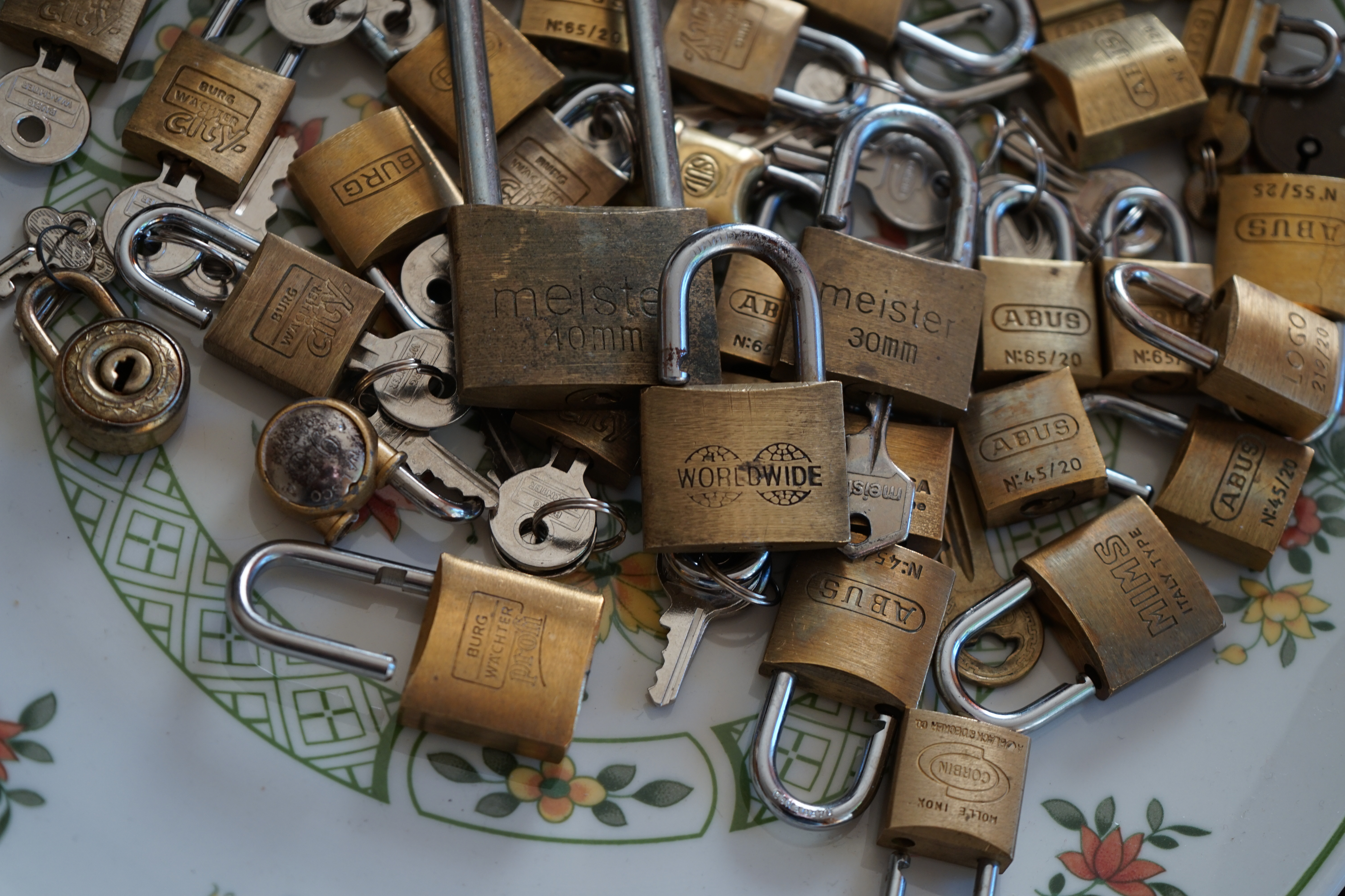 worldwide ABUS BURG WÄCHTER MIMS CORBIN BURG Meister Master of Universe Wired Arthurmeister Arthur Meister Arthur Andreas Bühl Lockpicking