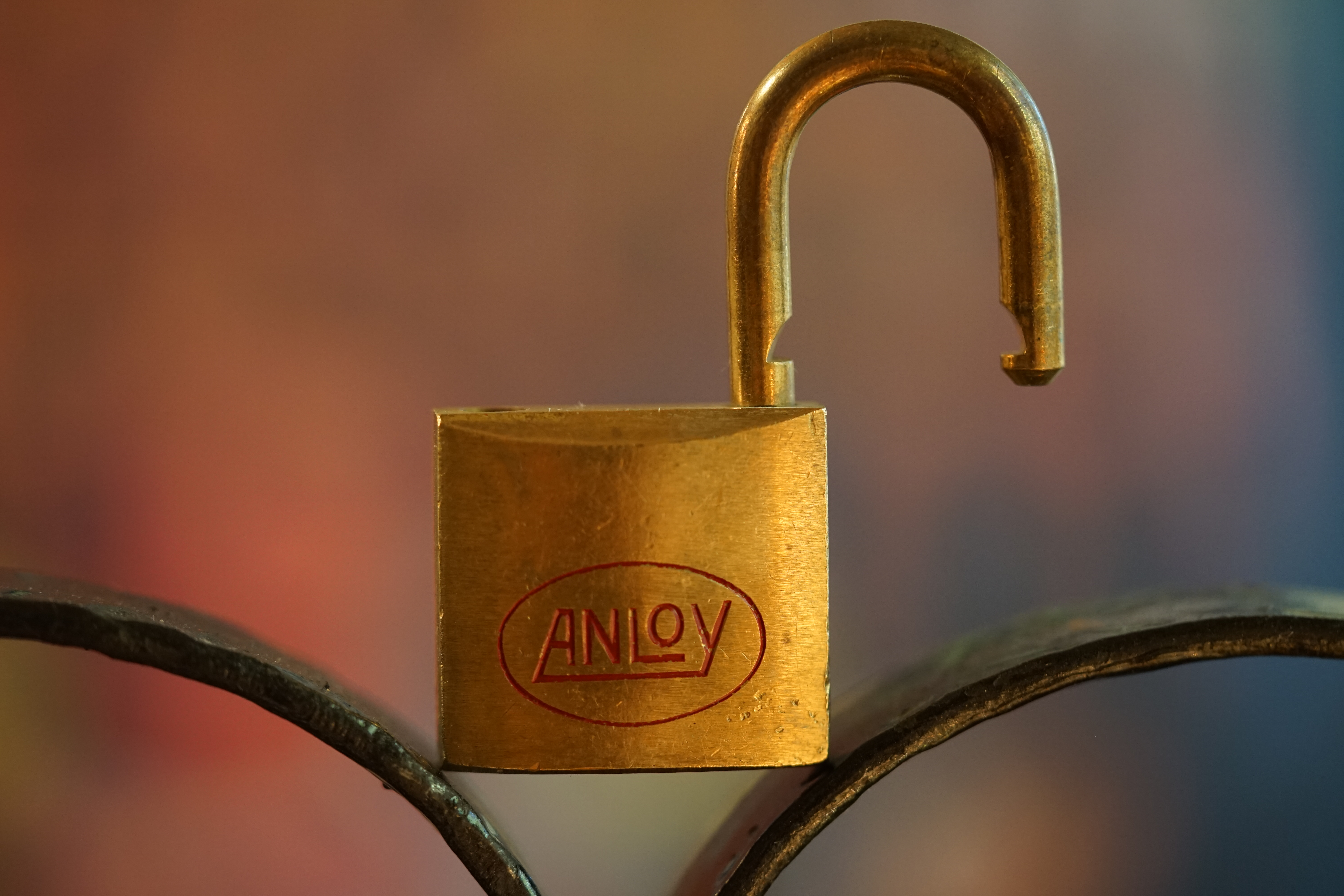 𝔄𝔯𝔱𝔥𝔲𝔯 𝔅ü𝔥𝔩, 𝔄𝔯𝔱𝔥𝔲𝔯𝔪𝔢𝔦𝔰𝔱𝔢𝔯® 𝗩𝗲𝗿𝘇𝘄𝗲𝘁𝘀𝗰𝗵𝗴𝗲𝘁 𝗺𝗶𝘁: 𝔄𝔯𝔱𝔥𝔲𝔯 𝔅ü𝔥𝔩, 𝗔𝗿𝘁𝗵𝘂𝗿𝗺𝗲𝗶𝘀𝘁𝗲𝗿, 𝗥𝗮𝘂𝗰𝗵𝗲𝗿, 𝗥𝗼𝘁𝗵 - 𝗛ä𝗻𝗱𝗹𝗲, 𝗦𝘁𝗮𝗱𝘁 𝗟𝗮𝗵𝗿 - 𝗕ü𝗵𝗹, 𝗦𝗰𝗵𝘄𝗮𝗿𝘇𝘄𝗮𝗹𝗱, 𝗕𝗹𝗮𝗰𝗸𝗳𝗼𝗿𝗲𝘀𝘁, 𝗥𝗼𝘁𝗸ä𝗽𝗽𝗰𝗵𝗲𝗻 𝘆𝗼𝘂 𝗸𝗻𝗼𝘄 𝗠𝗿. 𝗦𝗺𝗶𝘁𝘇, 𝗦𝗼𝗿𝘁𝗲 𝗦𝗰𝗵𝘄ä𝗯𝗶𝘀𝗰𝗵𝗲𝗿𝗵𝗲𝗻𝗴𝘀𝘁.𝗱𝗲 𝗶𝘀 𝗴𝗿𝗼ß𝗳𝗿𝘂𝗰𝗵𝘁𝗶𝗴 𝘂𝗻𝗱 𝘀ü𝘀𝘀. ♥ 𝗡𝗼, 𝗼𝗻𝗹𝘆 𝘄𝗼𝗺𝗮𝗻 𝗵𝗮𝘀 𝗣𝗳𝗹𝗮𝘂𝗺𝗲𝗻 ♥ 𝗞𝗹𝗲𝗶𝗻𝘁𝗶𝗲𝗿𝘇ü𝗰𝗵𝘁𝗲𝗿𝘃𝗲𝗿𝗲𝗶𝗻. 𝗗𝗶𝗲 𝗘 - 𝗠𝗮𝗶𝗹 𝗹𝗮𝘂𝘁𝗲𝘁: 𝗔𝗿𝘁𝗵𝘂𝗿𝗺𝗲𝗶𝘀𝘁𝗲𝗿@𝗔𝗿𝘁𝗵𝘂𝗿𝗺𝗲𝗶𝘀𝘁𝗲𝗿.𝗱𝗲 𝗗𝗶𝗲 𝗘 - 𝗠𝗮𝗶𝗹 𝗹𝗮𝘂𝘁𝗲𝘁: 𝗔𝗿𝘁𝗵𝘂𝗿𝗔𝗻𝗱𝗿𝗲𝗮𝘀𝗕𝘂𝗲𝗵𝗹@𝗔𝗿𝘁𝗵𝘂𝗿𝗔𝗻𝗱𝗿𝗲𝗮𝘀𝗕𝘂𝗲𝗵𝗹.𝗱𝗲 KI-Worldwide.de Verschlagwortet mit Bühl er Zwetschge, Zwetschgenhengst, Pflaume, plum, Erikli, prugna torta, Datschi, süss. ♥ Zwetschgen Heini, Bühl Art. verschlagwortet mit: ♥ Vokuhila, Friseur ♥ Schwäbischer Hengst, Zwetschgen Heini, Bühl er, Zwetschge, Google Earth, Mittelpunkt der Welt, Martinameisterin, Cartomanze, Scholischek, " HIGH NOON ! ". ♥ Parole Emil ! In der Vitrine von Arthur Andreas Bühl, Arthurmeister sind Schlösser, Padlocks, von ABUS, BKS, CES, DOM, EVVA, Assa Abloy, Z Ikon, Kaba, Keso, ASSA, Winkhaus, Wilka, Trelock, Schmelting, Bode Panzer, Ancor Las, Drumm Geminy, Xylock, SEA, Medeco, Mul-T-Lock, Cut away, ABUS Granit, Pfaffenhain, E*S, ESS, Nemef, BAB, Babelsberg, Stasi, Diskus, WMF, Tesa, Vachette, Cisa, Wally, Rielda, Mottura, Viro, FAI, GeGe, Fichet, Bode Panzer, Tresor, Bramah, Protector, Braun`s Patent, Walomatus, Arolds, Combination Lock, Yale, Master, American Lock, Tubular, China, Indien, Aligarh, Nepal, Thailand, Zahlenschlösser, Himmelsschlüssel und noch vieles mehr, vorhanden. Alle Schliesszylinder sind Übungsmaterial für das Lockpicking. Schlagschlüssel sind auch dabei. Das Trabbi Tool, Stasi, natürlich auch. Verschlagwortet mit Buehl, Bühl Art, Buhl, Rotkäppchen, Zwetschgenhengst, Zwetschge Jahrgang 1961 Verschlagwortet mit: Arthur Bühl, Arthurmeister® Arthur ♥ Schwäbischer Hengst, Buhl, Zwetschgen Heini, Artur, Buehl er, Zwetschge, Made in Germany, Born 1961, Sympathieträger, Google Earth, Mittelpunkt der Welt, Pflaumen, Arkadasch, Datschi, ♥ Martinameisterin, Cartomanze, Scholischek, " HIGH NOON ! ", ♥ ♥ Vokuhila ♥ Parole Emil ! SEO Vitrine Alternativtext: ♥ 𝔄𝔯𝔱𝔥𝔲𝔯 𝔅ü𝔥𝔩, 𝔄𝔯𝔱𝔥𝔲𝔯𝔪𝔢𝔦𝔰𝔱𝔢𝔯®