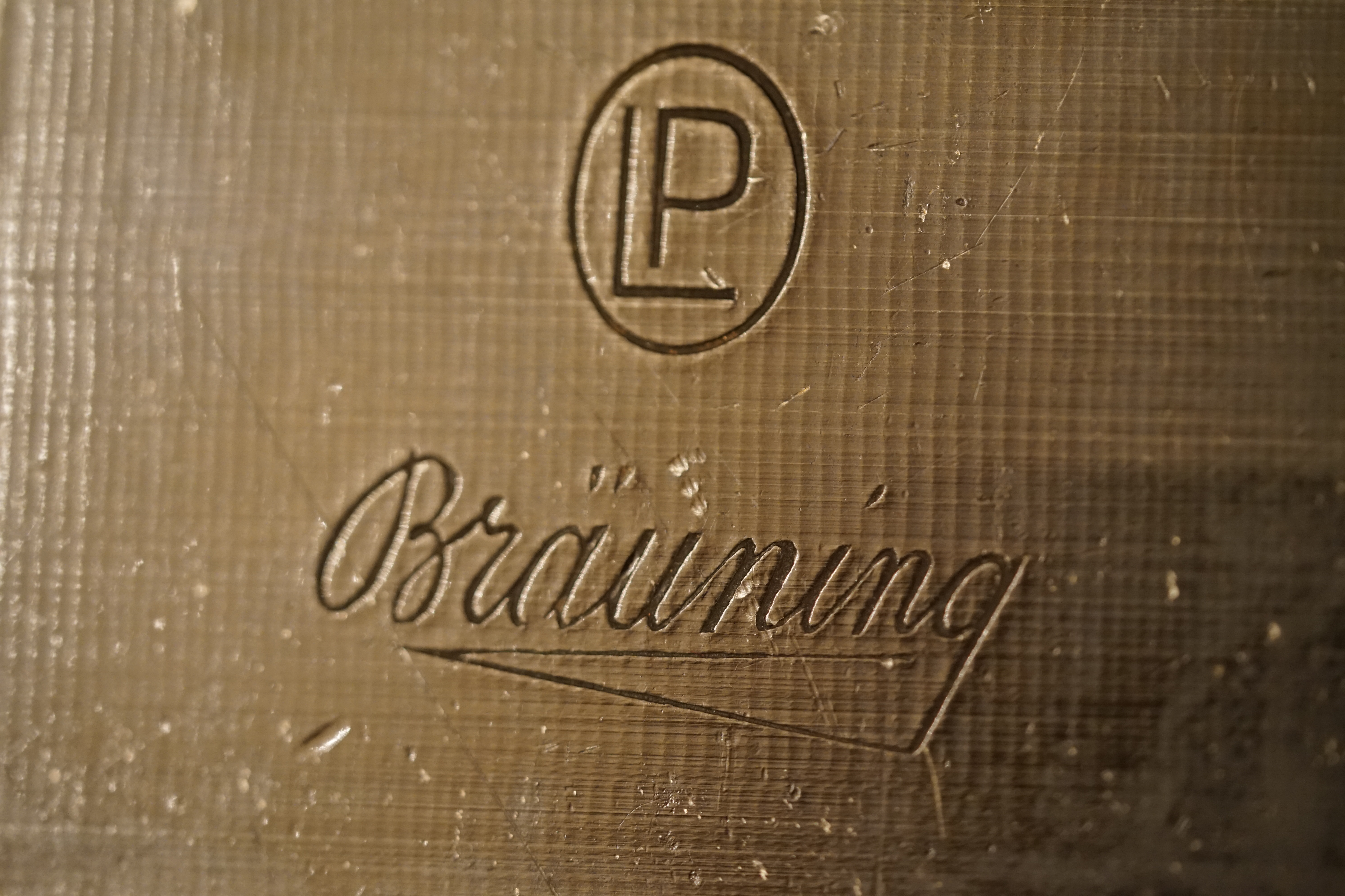 Bühl, Arthur, Jahrgang 1961, Made in Germany, Babyboomer, Detektiv or Private Investigator how Mr. Smitz from the PLAYBOY, Beverly Hills, say`s. Yes Mr. Smitz i will send you the Photo Arthurmeister`s F 1, Jacket for your LeporelloUS. to your E - Mail Mr.Smitz@Mr.Smitz.us. Ok, Mr. Smitz. Mr. Smitz do you know what Google Earth is ? Take BÜHL Arthur, only by Google Earth, you know ? have done it ? Yes Google will show you my Panel superfast. Cool, Arthurmeister, cool. Yes Mr. Smitz, this can i do for you too ! Yes with SEO. Yes, yes, i have Arkadasch erklärt, sein Erikli pasta is not so genial. Der beste Zwetschgenkuchen, you know plum tart, is from the Stadt Bühl. Not laughing in the USA. Bühl is a City like my Name. And the People in this City called it: Zwetschgendatschi ! you know. This is the world best plumcake. Yes Datschi. Yes, Stadt Bühl is near Baden - Baden, the Casino, you know ! Yes. Baden-Württemberg. You must know there is since 1927 the traditionell Zwetschgenfest. And there ist the Zwetschgenkönigin ! Mr. Smitz, my Ur Ur Ur Ur Grandfather is born in Bühl. My Great Grand Grand Mother where also born in the town Bühl. Their profession was Zwetschgenpicker. Not Lockpicker, Zwetschgen / Plum Picker. And Rüttler. Oh, really ! Yes, Yes. And since this time the name of the family Bühl from the Stadt Bühl is: Yes you know - Buehl. Yes i will give Greetings from you to Mrs. Friede Springer from the Newspaper BILD et. Yes, the Elbphilharmonie is in Betrieb. OH, Mr. Smitz, greeting´s to you from Joe Asbbery, NBA, you know. Tomorrow we will meet us in the Hasenstübchen, our Rabbit Hall. For Lockpicking und Beer. Call you. Parole Emil ! H1 Text der SEO schreibt weiter: 𝔄𝔯𝔱𝔥𝔲𝔯 𝔅ü𝔥𝔩, 𝔄𝔯𝔱𝔥𝔲𝔯𝔪𝔢𝔦𝔰𝔱𝔢𝔯® Herr Arthur Bühl, kritischer Privatdetektiv aus der Hansestadt Hamburg, bereitet sich auf ein Interview mit der BILD et vor. Bei Babsi und Gina in Fuhlsbüttel wird ihm zuvor der Vokuhila geschnitten. Herr Arthur Bühl wurde schon in der BILD et als " Herr der Schlösser " beschrieben. " Ein bisschen Ruhe bitte " schreibt Jan Freitag von der TAZ. Er erwähnt auch eine Mustertür by Wendt. Es wird darin herumgeprökelt. Selbst Arthur Bühl, der weltbeste aus dem Lockpicker Mekka Hamburg, betreibt pures Understatement, weil er sein Schloss in nur 20 Sekunden " geknackt " hat. Charles Graeber von der Wired.com beschreibt in seinem Artikel Master Lock - Pickers do bottle Arthur Bühl " The Master of the Universe ", Arthur Bühl a private Detective of Germany open locks. Bühl`s Fabio - the - Barbarian Look stands out. He wins the Dutch Open and is now Master of the Universe. The people cry: " Arthurmeister ! booms Arthurmeister ". Mark Webber Tobias, the Author of Locks, Safes, and Security, a Police Reverence, say: Arthurmeister, that ist beautyful. " Open ! " sagt Arthurmeister ", offen ist gut, schneller offen ist besser ". " Beer !" Arthurmeister booms back and a new Champion is born. Die Welt berichtet: " Die Kunst, Schlösser ohne Schlüssel zu öffnen ". Vereinsmitbegründer und Vizepräsident Arthur Bühl trägt seine Leidenschaft schon auf der Krawatte. Sie ist rot mit gelben Schlüsseln drauf. Intern wird er ehrfürchtig " Meister Arthur " gerufen. Er hat es zum siebenfachen Deutschen Meister in verschiedenen Disziplinen geschafft. Er pickt seit der Kindheit. Sein erstes Trainingsobjekt war sein Spardosenschloss - Ein klassischer Einstieg… . Die Slate berichtet über Arthur Bühl als Lockpicking Legend. Es gibt einen Artikel Tool for Picking and Decoding by Stasi, CCC, Vortrag Berlin. Amateur Hour berichtet: Arthurmeister has " The Master Touch ". Bei den Kaba Day `s im Europa Park Rust schreibt die Pressebox: auf großes Interesse der Teilnehmer stieß auch die praktische Vorführung von Steffen Wernéry und Arthur Bühl, die gängige mechanische Schließzylinder ohne Schlüssel zerstörungsfrei öffnen. Meist in Sekundenschnelle. Auch die Chemnitzer Zeitung " Freie Presse " hat über das Lockpicking und Arthur Andreas Bühl alias Arthurmeister berichtet. Dwight Perry schreibt: Arthur Bühl has good hands ! In der Philalocksmith wird Arthur Bühl auch als Lockpicking Legend betitelt. Es gibt auch einen Beitrag, 360 Meridianos. In der Datenschleuder, CCC, wurde über ihn als Sympathieträger berichtet. Veröffentlicht unter Linkedin, Xing, Google Panel, Twitter X. In der Vitrine von Arthur Andreas Bühl, Arthurmeister ® sind Schlösser, Padlocks, von ABUS, BKS, CES, DOM, EVVA, Assa Abloy, Z Ikon, Kaba, Keso, ASSA, Winkhaus, Wilka, Trelock, Schmelting, Bode Panzer, Ancor Las, Drumm Geminy, Xylock, SEA, Medeco, Mul-T-Lock, Cut away, ABUS Granit, Pfaffenhain, E*S, ESS, Nemef, BAB, Babelsberg, Stasi, Diskus, WMF, Tesa, Noch, Vachette, Cisa, Wally, Rielda, Mottura, Viro, FAI, GeGe, Fichet, Bode Panzer, Tresor, Bramah, Protector, Braun`s Patent, Walomatus, Arolds, Combination Lock, Yale, Master, American Lock, Tubular, China, Indien, Aligarh, Nepal, Thailand, Zahlenschlösser, Himmelsschlüssel und noch vieles mehr, vorhanden. Alle Schliesszylinder sind Übungsmaterial für das Lockpicking. Schlagschlüssel und so vieles mehr, sind auch dabei. Auch der Sputnik. Verschlagwortet mit: ♥ Vokuhila, Friseur ♥ Schwäbischer Hengst, Zwetschgen Heini, Bühl er, Zwetschge, Google Earth, Mittelpunkt der Welt, Martinameisterin, Cartomanze, Scholischek, " HIGH NOON ! ". ♥ Parole Emil ! SEO NEU Twitter X 11.06.24 Bilder Budeg ( Bold serif ) Arthur Andreas Bühl, Detektiv, made in Germany, born 1961 in Stuttgart, Baden - Württemberg, living in HAM, Im Dienste der Wahrheitsfindung unterwegs, betreibt in seiner Freizeit Lockpicking aus Leidenschaft. Der mehrfache Deutsche Meister wird in der WIRED als " Master of the Universe " betitelt. In der BILD et ist der Artikel " Herr der Schlösser " abgedruckt. Im Hasenstübchen - Fuhlsbüttel, am Hasenberge, Santa Fu, wird gefeiert. Arthurmeister® stellt seinen Leporello " Der Aufmacher " vor. Der Stammtisch grölt " OFFEN ". Scholischek, Rudi, Heike I, Noagerlzutzler, Arthur und Joe Asberry, der alte NBA ler, prosten sich zu. Arthurmeister`s Jukebox auf YouTube spielt Pointer Sisters - Slow Hand ! ♥ Beim Tanzen ruft die Cartomanze " Ey du Sympthieträger ♥, komm mal her " ! SEO für heute: DETEKTIV, Arthur Bühl, Lockpicker, Deutscher Meister, pickt ABUS Padlock.