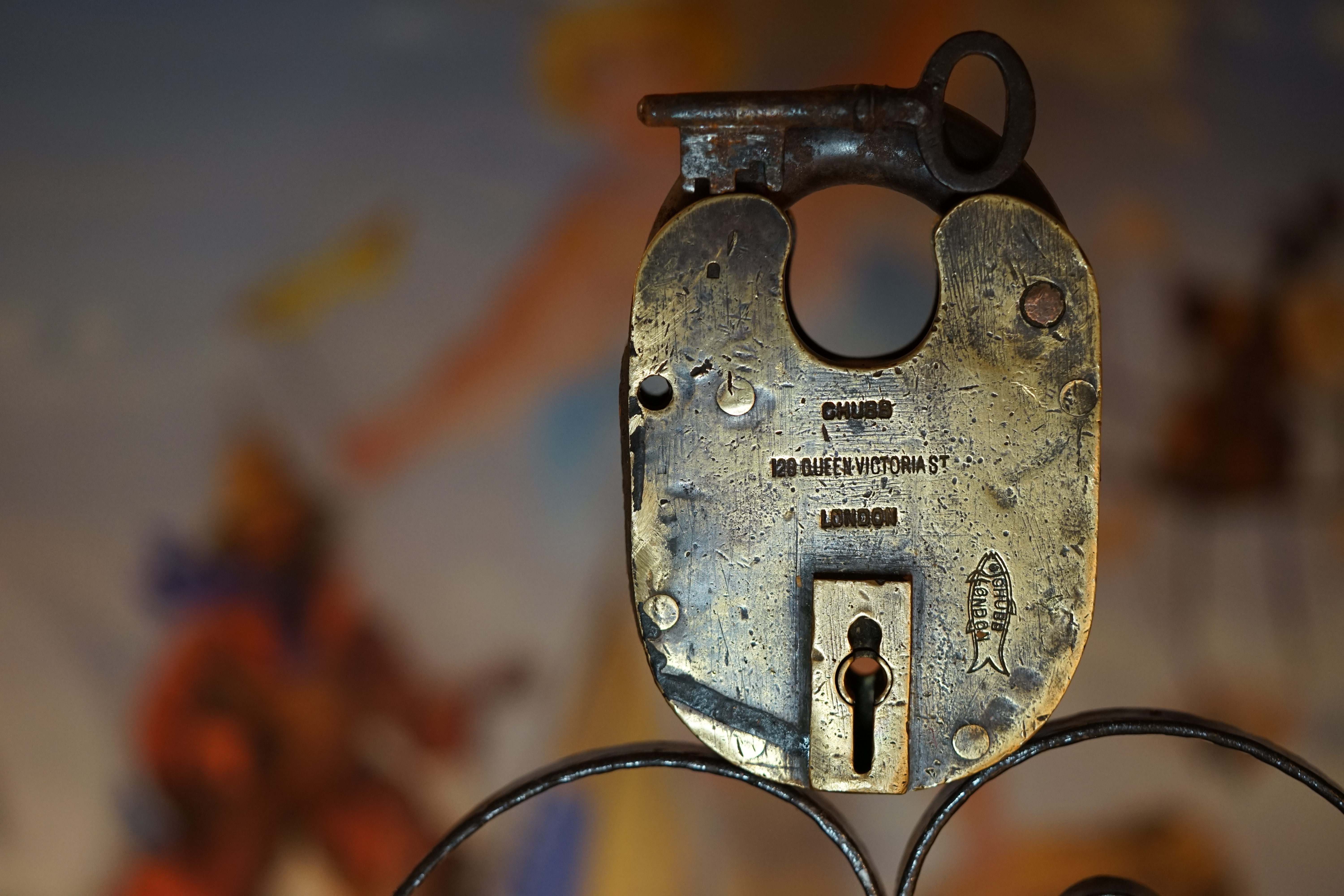 Arthur Bühl, Arthurmeister® präsentiert sein neues Seo Karussell: Zodiac, Tierkreis, Sternzeichen, Zodiak, Mordserie. Arthur Bühl, Made in Germany, born 27.03.61 in Stuttgart, Baden Württemberg, sammelt Liebesschlösser, Herz Liebesschloss rot, Schloss in Herzform welches an Brücken zu hängen kommt, Liebesschloss ABUS, Swarowski, Schlüssel, Gravur, Liebe, Herzschlösser, Trickschloss, Vorhängeschloss, AMAZON, Picksbay, E - BAY, Liebesschlösser auf Instagram. Arthur Bühl, Arthurmeister® zeigt seinen Freunden im Hasenstübchen die Internetseiten Lockpicker Herz.de, Pornomeister®. Der Stammtisch befindet: Das ist Spitze ! Arthur Bühl wurde schon als Jesusmeister bzw. Jesusmaster betitelt. Fandom Wiki Arthur A. Bühl, Detektiv aus Hamburg, Profilbild, Lockpicking, Danke Dr. Ulrich Morgenrot, Velbert, Schlüsselregion, Schlüsselfest in Velbert, Forum Niederberg, Schlossmuseum, Schlüsselfest, Schlossherz, Hans Schell Collection, Martina Pall, Graz, Austria, Park Hotel, Brauhaus, BKS, Heiligenhaus, Wilka Schließtechnik, Silca, IHK, KFV, Errebi, Beschlag, Hersteller, ABUS, Arthur Bühl, Arthurmeister ®, Schlosssammler, Bühl Wappen, Bühl Flagge, Bühl Urkunde Patent, BKS, Arthur Meister, Porno Meister, Wernèry, Profilzylinder, Juke Box Arthurmeister You Tube, Buehl Logo, Cutaway Cilinder, Pfaffenhain, Demonstration Lockpicking, Schliesszylinder, Holland, Toool, Rohlinge zur Impression, zerstörungsfrei ohne Schlüssel, Schlüsseldienst, Soultrain, Philysound, TSOP, Es fährt ein Zug nach nirgendwo ! Arthur Bühl.de, Sicherheit, Performance Künstler. TILT, Flipper, einarmiger Bandit, Bally Wulff, Rotamint, Mad Monkey - Slot Machine, Spielautomat Merkur, Casino, Monte Carlo, Jackpot, Merkur Sonne, Jubilee, ROL-A-TOP, Old slot machine, Love Meter, Jet play, Looping the Loop Fürst, Münzschleuder, Astoria, Orakel Automat, Multi, Super Multi, Booster, Toool Lockpicking, Australia, E - Bay, Mein E - Bay, Uliton, Profilzylinder, ABUS, Bremicker und Söhne, Vorhängeschloss, Vorhängeschlösser, Vorhangschloss, Einbausicherung Korf, Raucher, Jesusmaster, Hasenstübchen, bunter Nachmittag, SEO Geister, Web Tüv, Jägermeister, Bild et Uschi, Doublebrain, Präsident, KI Tüv, Stasi, DDR, Himmelsschlüssel, Urkunde, Katalog Stasi, Signatur Bühl, Token, Amerikaner, fälschungssicher, Sicherheitstechnik, DOM, Muster, Kneipe, Eckkneipe, Gastwirtschaft, Wirtschaft, Portacenere, Musterspuren, Tresor, Jord Knaap, Tresoröffnung zerstörungsfrei, KJS, Schlossherz, Lockpickerherz, Pornomeister, Lockpicking Herz, Notöffnung beim Bunten Nachmittag, Arthur Bühl und die Jukebox im Hasenstübchen, einarmiger Bandit, Merkur, Sonne, Nachtjäger, 08 15, Der Goldene Schuss, Ali Baba und die Wunderschlösser, Wunderino, Padlock Collector, Rotalok, Protector junior, Bühl, Art, Kunst, Künstler, Kataloge, BÜHL, Kunstwerke Deutschland, Kunstprojekt Artothek, Arte, Meisterarte, Artworks, Conny Veit, Zwetschgenstadt Bühl, Tipico Games, Casino, online, Spielothek, Slotmagie, Susi Live, Gutscheincode, Erwin, Freispiele, Novolino, FSK ab 18, Gewinnerlos, 0800 ruf nicht an, Spielautomatenwelt, Rock Ola, Wurlitzer, Seeburg, Bluray, Stingray, Hohenzollernbrücke, Gravur, Herz Schloss.