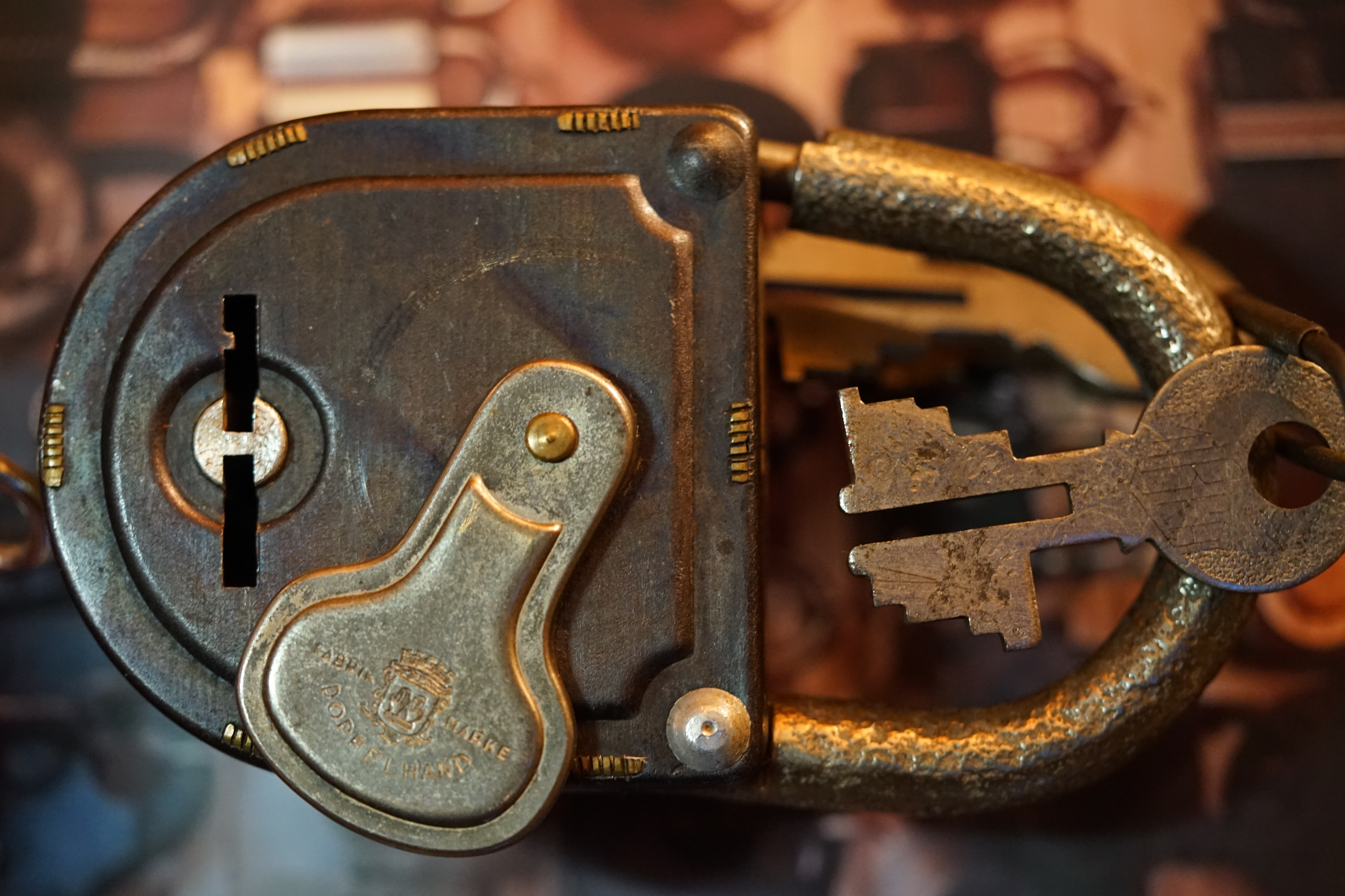 Arthurmeister Die SEO Geister rufen: Arthur A. Bühl, Made in Germany, Detektiv, Präsident Pornomeister SARL, wünscht world wide viel Spass beim poke around auf der Plattform Arthurmeister ® Parole Emil ! Arthur Bühl Die SEO Geister rufen: Arthur A. Bühl, Detektiv und Sympathieträger aus Hamburg wünscht world wide viel Spass beim Schnüffeln auf der Plattform ArthurBühl.de ! Parole Emil !