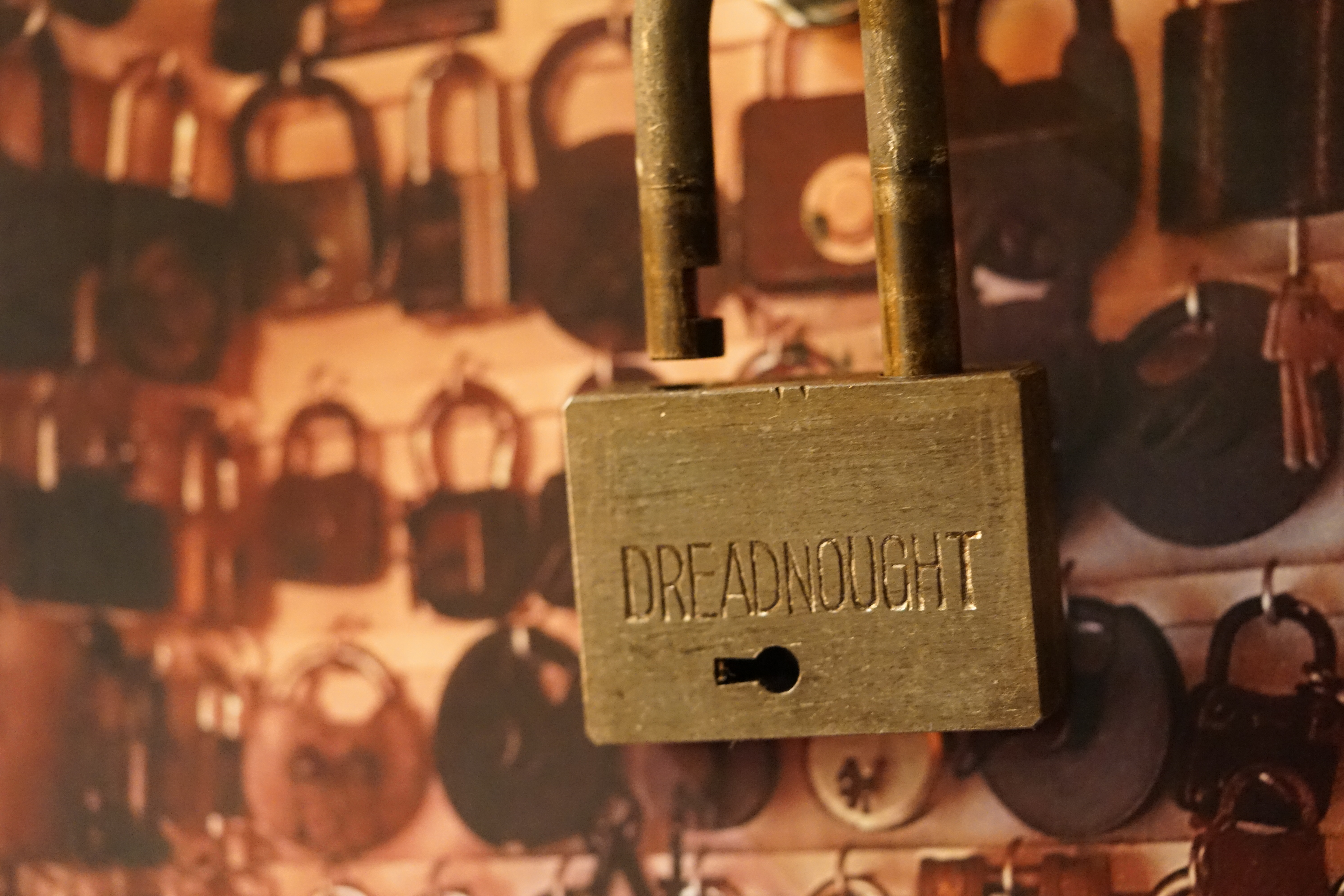 DREADNOUGHT Padlock ABUS CES BKS Arthur Andreas Bühl Arthurmeister Lockpicking Master of the Universe Wired