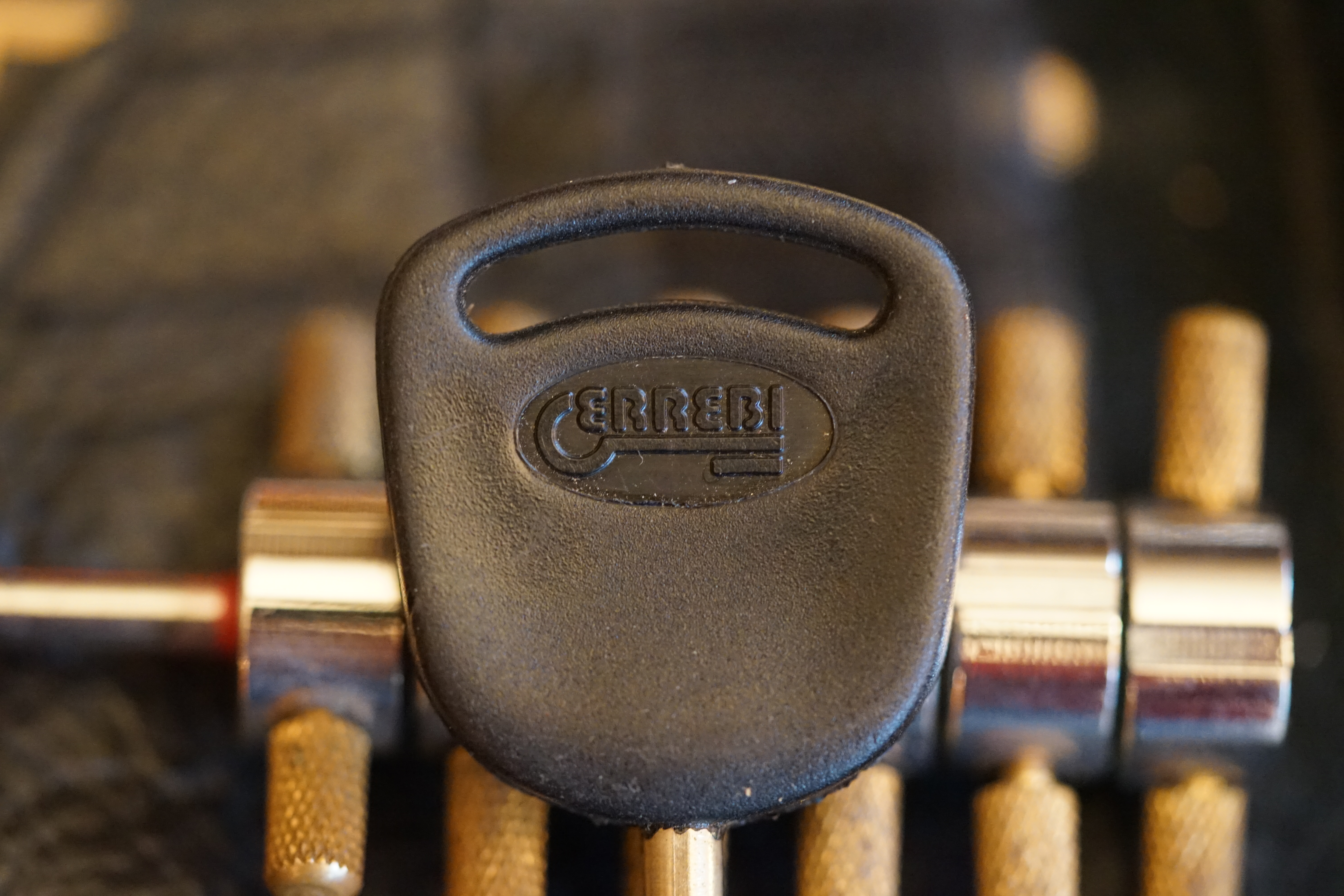 SEO PM Bühl Wappen Bühl. Arthur Andreas Bühl. Der Sympathieträger ist in Stuttgart, Baden - Württemberg geboren. Der Detektiv lebt in HAM. H1 Text der SEO schreibt: 𝔄𝔯𝔱𝔥𝔲𝔯 𝔅ü𝔥𝔩, 𝔄𝔯𝔱𝔥𝔲𝔯𝔪𝔢𝔦𝔰𝔱𝔢𝔯® Bühl, Arthur, Jahrgang 1961, Made in Germany, Detektiv or Private Investigator how Mr. Smitz from the PLAYBOY, Beverly Hills, say`s. Yes Mr. Smitz i will send you the Photo Arthurmeister`s F 1, Jacket for your LeporelloUS. to your E - Mail Mr.Smitz@Mr.Smitz.us. Ok, Mr. Smitz. Mr. Smitz do you know what Google Earth is ? Take BÜHL Arthur, only by Google Earth, you know ? have done it ? Yes Google will show you my Panel superfast. Cool, Arthurmeister, cool. Yes Mr. Smitz, this can i do for you too ! Yes with SEO. Yes, yes, i have Arkadasch erklärt, sein Erikli pasta is not so genial. Der beste Zwetschgenkuchen, you know plum tart, is from the Stadt Bühl. Not laughing in the USA. Bühl is a City like my Name. And the People in this City called it: Zwetschgendatschi ! you know. This is the world best plumcake. Yes Datschi. Yes, Stadt Bühl is near Baden - Baden, the Casino, you know ! Yes. Baden-Württemberg. You must know there is since 1927 the traditionell Zwetschgenfest. And there ist the Zwetschgenkönigin ! Mr. Smitz, my Ur Ur Ur Ur Grandfather is born in Bühl. My Great Grand Grand Mother where also born in the town Bühl. Their profession was Zwetschgenpicker. Not Lockpicker, Zwetschgen / Plum Picker. And Rüttler. Oh, really ! Yes, Yes. And since this time the name of the family Bühl from the Stadt Bühl is: Yes you know - Buehl. Yes i will give Greetings from you to Mrs. Friede Springer from the Newspaper BILD et. Yes, the Elbphilharmonie is in Betrieb. OH, Mr. Smitz, greeting´s to you from Joe Asbbery, NBA, you know. Tomorrow we will meet us in the Hasenstübchen, our Rabbit Hall. For Lockpicking und Beer. Call you. Parole Emil ! H1 Text der SEO schreibt weiter: 𝔄𝔯𝔱𝔥𝔲𝔯 𝔅ü𝔥𝔩, 𝔄𝔯𝔱𝔥𝔲𝔯𝔪𝔢𝔦𝔰𝔱𝔢𝔯® Herr Arthur Bühl, kritischer Privatdetektiv aus der Hansestadt Hamburg, bereitet sich auf ein Interview mit der BILD et vor. Bei Babsi und Gina in Fuhlsbüttel wird ihm zuvor der Vokuhila geschnitten. Herr Arthur Bühl wurde schon in der BILD et als " Herr der Schlösser " beschrieben. " Ein bisschen Ruhe bitte " schreibt Jan Freitag von der TAZ. Er erwähnt auch eine Mustertür by Wendt. Es wird darin herumgeprökelt. Selbst Arthur Bühl, der weltbeste aus dem Lockpicker Mekka Hamburg, betreibt pures Understatement, weil er sein Schloss in nur 20 Sekunden " geknackt " hat. Charles Graeber von der Wired.com beschreibt in seinem Artikel Master Lock - Pickers do bottle Arthur Bühl " The Master of the Universe ", Arthur Bühl a private Detective of Germany open locks. Bühl`s Fabio - the - Barbarian Look stands out. He wins the Dutch Open and is now Master of the Universe. The people cry: " Arthurmeister ! booms Arthurmeister ". Mark Webber Tobias, the Author of Locks, Safes, and Security, a Police Reverence, say: Arthurmeister, that ist beautyful. " Open ! " sagt Arthurmeister ", offen ist gut, schneller offen ist besser ". " Beer !" Arthurmeister booms back and a new Champion is born. Die Welt berichtet: " Die Kunst, Schlösser ohne Schlüssel zu öffnen ". Vereinsmitbegründer und Vizepräsident Arthur Bühl trägt seine Leidenschaft schon auf der Krawatte. Sie ist rot mit gelben Schlüsseln drauf. Intern wird er ehrfürchtig " Meister Arthur " gerufen. Er hat es zum siebenfachen Deutschen Meister in verschiedenen Disziplinen geschafft. Er pickt seit der Kindheit. Sein erstes Trainingsobjekt war sein Spardosenschloss - Ein klassischer Einstieg… . Die Slate berichtet über Arthur Bühl als Lockpicking Legend. Es gibt einen Artikel Tool for Picking and Decoding by Stasi, CCC, Vortrag Berlin. Amateur Hour berichtet: Arthurmeister has " The Master Touch ". Bei den Kaba Day `s im Europa Park Rust schreibt die Pressebox: auf großes Interesse der Teilnehmer stieß auch die praktische Vorführung von Steffen Wernéry und Arthur Bühl, die gängige mechanische Schließzylinder ohne Schlüssel zerstörungsfrei öffnen. Meist in Sekundenschnelle. Auch die Chemnitzer Zeitung " Freie Presse " hat über das Lockpicking und Arthur Andreas Bühl alias Arthurmeister berichtet. Dwight Perry schreibt: Arthur Bühl has good hands ! In der Philalocksmith wird Arthur Bühl auch als Lockpicking Legend betitelt. Es gibt auch einen Beitrag, 360 Meridianos. In der Datenschleuder, CCC, wurde über ihn als Sympathieträger berichtet. Veröffentlicht unter Linkedin, Xing, Google Panel, Twitter X. In der Vitrine von Arthur Andreas Bühl, Arthurmeister® sind Schlösser, Padlocks, von ABUS, BKS, CES, DOM, EVVA, Assa Abloy, Z Ikon, Kaba, Keso, ASSA, Winkhaus, Wilka, Trelock, Schmelting, Bode Panzer, Ancor Las, Drumm Geminy, Xylock, SEA, Medeco, Mul-T-Lock, Cut away, ABUS Granit, Pfaffenhain, E*S, ESS, Nemef, BAB, Babelsberg, Stasi, Diskus, WMF, Tesa, Noch, Vachette, Cisa, Wally, Rielda, Mottura, Viro, FAI, GeGe, Fichet, Bode Panzer, Tresor, Bramah, Protector, Braun`s Patent, Walomatus, Arolds, Combination Lock, Yale, Master, American Lock, Tubular, China, Indien, Aligarh, Nepal, Thailand, Zahlenschlösser, Himmelsschlüssel und noch vieles mehr, vorhanden. Alle Schliesszylinder sind Übungsmaterial für das Lockpicking. Schlagschlüssel und so vieles mehr, sind auch dabei. Auch der Sputnik. Verschlagwortet mit: ♥ Vokuhila, Friseur ♥ Schwäbischer Hengst, Zwetschgen Heini, Bühl er, Zwetschge, Google Earth, Mittelpunkt der Welt, Martinameisterin, Cartomanze, Scholischek, " HIGH NOON ! ". ♥ Parole Emil ! SEO SH Bühl Wappen 𝔄𝔯𝔱𝔥𝔲𝔯 𝔅ü𝔥𝔩, 𝔄𝔯𝔱𝔥𝔲𝔯𝔪𝔢𝔦𝔰𝔱𝔢𝔯® ♥ Bühl, Arthur, Jahrgang 1961, Made in Germany, Detektiv or Private Investigator how Mr. Smitz from the PLAYBOY, Beverly Hills, say`s. Yes Mr. Smitz i will send you the Photo Arthurmeister`s F1, Jacket for your LeporelloUS. to your E - Mail Mr.Smitz@Mr.Smitz.us. Ok, Mr. Smitz. Mr. Smitz do you know what Google Earth is ? Take BÜHL Arthur, only by Google Earth, you know ? have done it ? Yes Google will show you my Panel superfast. Cool, Arthurmeister, cool. Yes Mr. Smitz, this can i do for you too ! Yes with SEO. Yes, yes, i have Arkadasch erklärt, sein Erikli pasta is not so genial. Der beste Zwetschgenkuchen, you know plum tart, is from the Stadt Bühl. Not laughing in the USA. Bühl is a City like my Name. And the People in this City called it: Zwetschgendatschi ! you know. This is the world best plumcake. Yes Datschi ! Yes, Stadt Bühl is near Baden - Baden, the Casino, you know ! Yes. Baden-Württemberg. You must know there is since 1927 the traditionell Zwetschgenfest. And there ist the Zwetschgenkönigin ! Mr. Smitz, my Ur Ur Ur Ur Grandfather is born in Bühl. My Great Grand Grand Mother where also born in the town Bühl. Their profession was Zwetschgenpicker. Not Lockpicker, Zwetschgen / Plum Picker. And Rüttler. Oh, really ! Yes, Yes. And since this time the name of the family Bühl from the Stadt Bühl is: Yes you know - Buehl. Yes i will give Greetings from you to Mrs. Friede Springer from the Newspaper BILD et. Yes, the Elbphilharmonie is in Betrieb. OH, Mr. Smitz, greeting´s to you from Joe Asbbery, NBA, you know. Tomorrow we will meet us in the Hasenstübchen, our Rabbit Hall. For Lockpicking und Beer. Call you. Parole Emil ! Not E-Mail. Provided by www.Arthur-Bühl.de and www.Arthurmeister.de Verschlagwortet mit: ♥ Vokuhila, Friseur ♥ Schwäbischer Hengst, Zwetschgen Heini, Bühl er, Zwetschge, Google Earth, Mittelpunkt der Welt, Martinameisterin, Cartomanze, Scholischek, " HIGH NOON ! ". ♥ Parole Emil ! Veröffentlicht unter Linkedin, Xing, Google Panel, Twitter X. Wordpress spricht über die KI: SEO Text Bühl. Pornomeister@Pornomeister.de ♥ 𝔄𝔯𝔱𝔥𝔲𝔯 𝔅ü𝔥𝔩, 𝔄𝔯𝔱𝔥𝔲𝔯𝔪𝔢𝔦𝔰𝔱𝔢𝔯® Arthur Andreas Bühl, Made in Germany, born 1961, ist mehrfacher Deutscher Meister im Lockpicking. In dem Magazin WIRED wird er als " Master of the Universe " betitelt. Im Hasenstübchen stellt er seinen Leporello " Der Aufmacher ", vor und telefoniert mit Mr. Smitz, Beverly Hills from the News Paper PLAYBOY, USA. No, Mr. Smitz, the E - Mail is not Parole Emil, the E - Mail is called: PAROLE E-Mail.com. Mr. Smitz is laughing ! Take the romantic move. Yes, Mr. Smitz, with every beat of your heart. You know Engelbert ? Mr. Humperdinck ! This is the favorite song from Friede Springer from the BILD et, You know ? Arthurmeister`s Jukebox, YouTube, spielt Pointer Sisters: Slow Hand. Der Noagerlzutzler, der Scholischek und Raucher am Stammtisch können keine Padlocks öffnen. Deshalb müssen diese Spitzbuben an den Tresen. Die Glocke wird geläutet. Arthurmeister brüllt " OFFEN " ! Die Jukebox spielt jetzt Ina Müller - Dörp Reggae. Arthurmeister und Joe Asberry, der alte Basketballer von der NBA, stoßen miteinander an. Stößchen ! Stößchen schreit Martinameisterin. Santa Maria ! Tante Martina ! Mittlerweile spielt in der Jukebox Engelbert: A man without love. Die Stimmung steigt. Die KI in der Jukebox, der Rock - Ola, spielt nacheinander: Joy Flemming, Ata Canani, Deutsche Freunde, natürlich auch Cem Karaca und die Kanaken, Mein deutscher Freund, Alle Menschen dieser Erde. Nina Hagen spielt African Reggae, UB 40 - spielt Kingston Town. Jan Delay ist mit Irgendwie, Irgendwo, Irgendwann, Live und die BeeGees mit How deep is your love, dabei. Eddy Holman, Hey there lonely girl, bei Pink Floyd und bei den The Doors, Riders on the Storm tanzen die Gäste. Heike I drückt Harold Melvin & the Blue Notes This love I lost. T.S.O.P. The Sound Of Philadelphia und Hildegard Knef mit - Der alte Wolf, bringen die Menge zum kochen. Pelle dröhnt: Marmor Stein und Eisen bricht. Die Affen rasen durch den Wald. Die Five Tops: Warte auf das Glück, Kenny Rogers - You decorated my life, Reinhard Fendrich - Strada del sole, Sammy Davis jr. mit Mr. Bojangles live in Germany und Teddy Pendergrass - Turn off the lights sowie Julio Iglesias mit Diana Ross - All of you, bringt die Meute weiter zum toben. Die Polizei drückt Empire of the Sun - We are the people. Helen Ready singt Angie Baby. Bei Element of Crime steigert sich die Ekstase vom Mittelpunkt der Welt über die Straßenbahn des Todes zu Am Ende denk ich immer nur an Dich. Die Love Story - Andy Williams, ABBA mit Hasta Manana, runden die Sache ab. Hannenberger schmeißt bei Roger Whittaker - Abschied ist ein scharfes Schwert, alle RAUS ! Morgen ist 11 Uhr High NOON ! Dänen lügen nicht. ♥ Verschlagwortet mit: Arthur Bühl. Arthurmeister® Arthur ♥ Schwäbischer Hengst, Buhl. Zwetschgen Heini, Artur, Buehl er, Zwetschge, Made in Germany, Born 1961, Sympathieträger, Google Earth, Mittelpunkt der Welt, Pflaumen, Arkadasch, Datschi, ♥ Martinameisterin, Cartomanze, Scholischek, " HIGH NOON ! ", Vokuhila. ♥ Parole Emil !