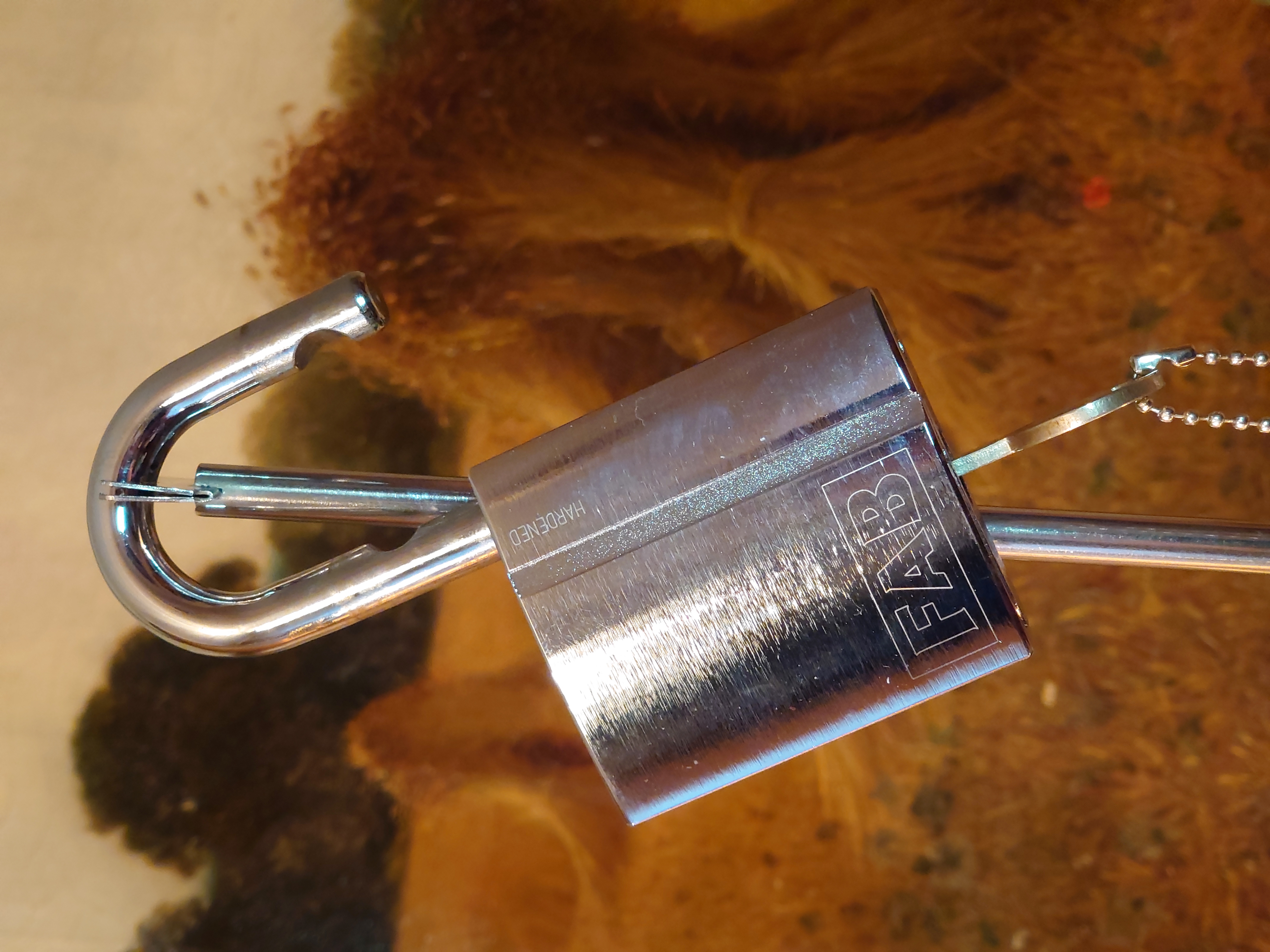 SEO Im Dienste der Wahrheitsfindung: ♥ 𝔄𝔯𝔱𝔥𝔲𝔯 𝔅ü𝔥𝔩, 𝔄𝔯𝔱𝔥𝔲𝔯𝔪𝔢𝔦𝔰𝔱𝔢𝔯® Arthur A. Bühl, Jahrgang 1961, wird von den Mitgliedern des BDD, Bundesverband Deutscher Detektive, jetzt BUDEG zur 30 jährigen Mitgliedschaft beglückwünscht und für seine Dienste zur Wahrheitsfindung mit der Verleihung der goldenen Ehrennadel gewürdigt. Die Kollegen haben ihm ebenfalls in der TAZ, FAZ, Welt und Hamburger Abendblatt gratuliert und sogar Anzeigen in der Rubrik Verschiedenes geschaltet. Arthur Bühl ist Inhaber der Marke Arthurmeister®. Veröffentlicht unter Linkedin, Xing, Google Panel, Twitter X. Verschlagwortet mit: ♥ Vokuhila, Friseur ♥ Schwäbischer Hengst, Zwetschgen Heini, Bühl er, Zwetschge, Google Earth, Mittelpunkt der Welt, Martinameisterin, Cartomanze, Scholischek, " HIGH NOON ! ". ♥ Parole Emil !