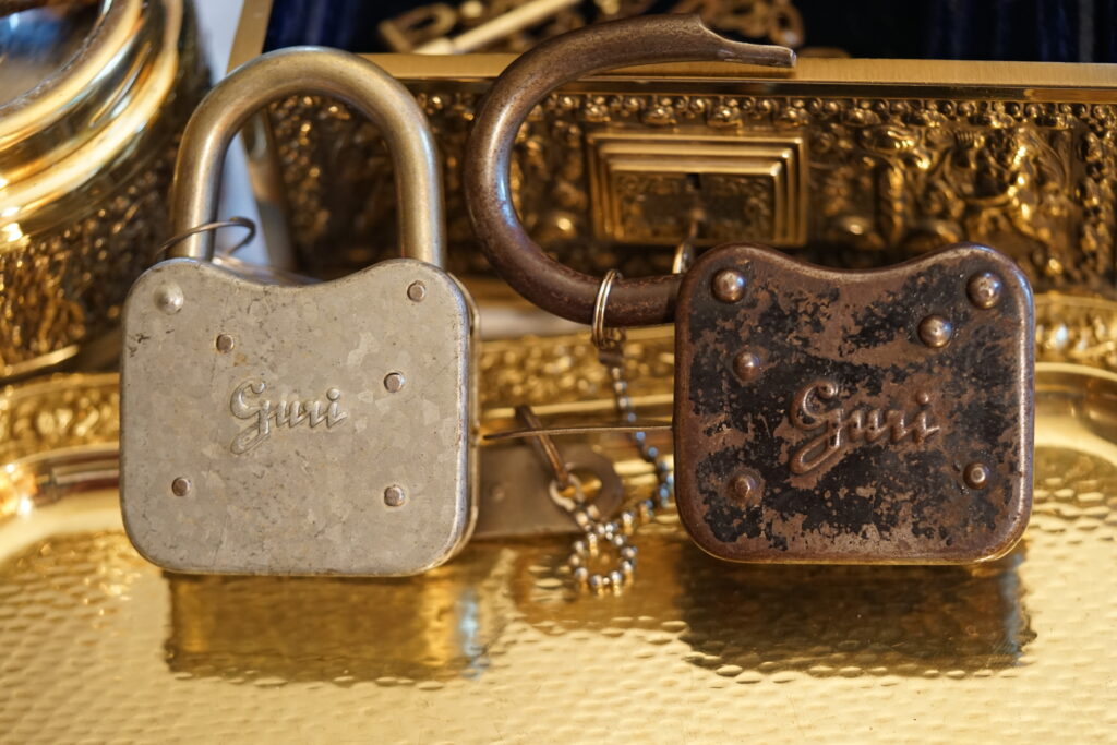 Arthurmeister ® Arthur Bühl Lockpicker ♥ Schloss ♥ Pornomeister ® KI-Worldwide@KI-Worldwide.de Der Aufmacher Arthurmeister007@gmail.com Arthurmeister@Arthurmeister.de