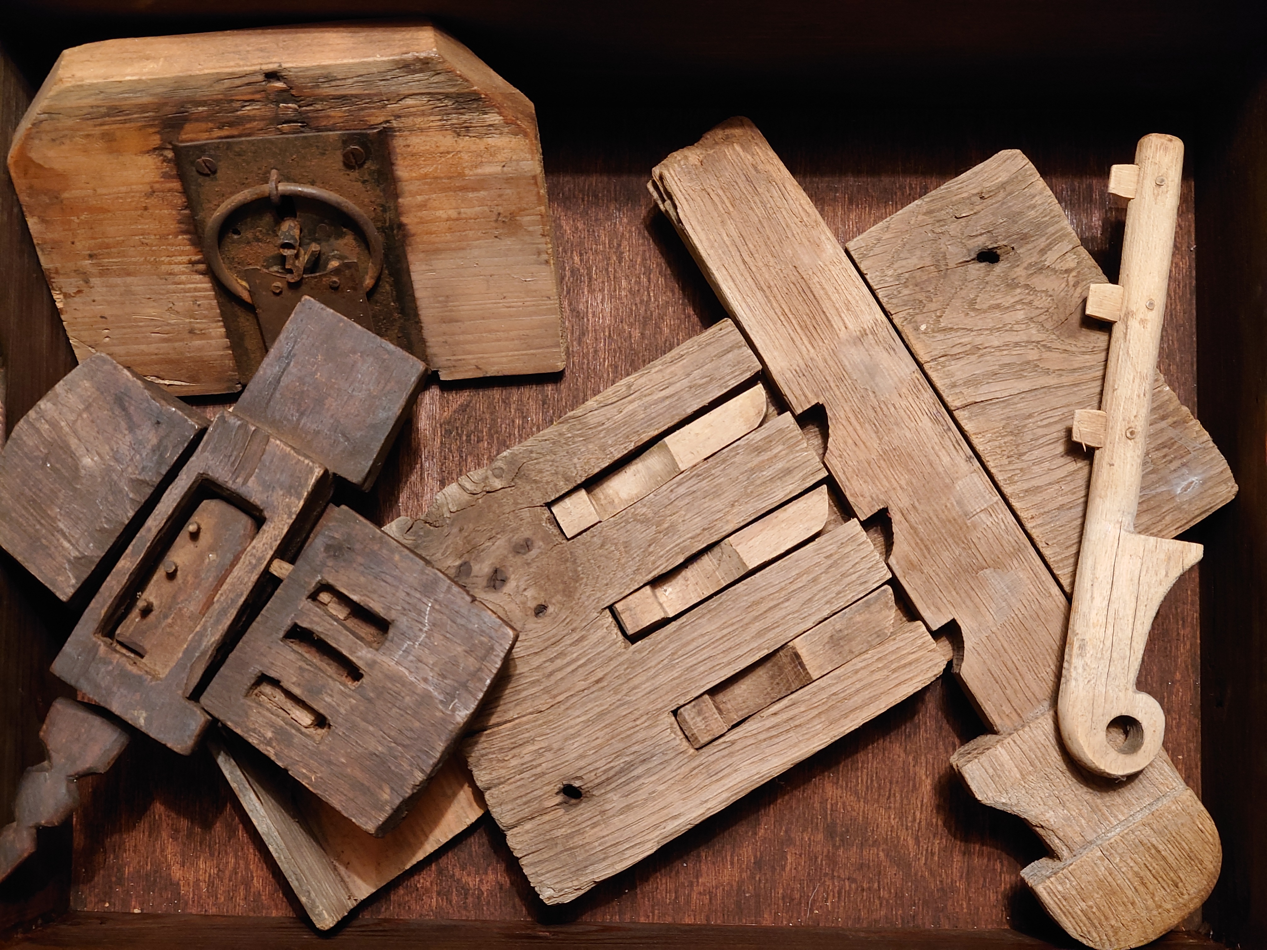 SEO ab 21 ♥ 𝔄𝔯𝔱𝔥𝔲𝔯 𝔅ü𝔥𝔩, 𝔄𝔯𝔱𝔥𝔲𝔯𝔪𝔢𝔦𝔰𝔱𝔢𝔯® Arthur Andreas Buehl, Made in Germany, born 1961 in Stuttgart. International Airport, Jugendschutz, ab 21, Oktagon, grün weiss, ges. gesch. Arthurmeister®, Lockpicking. Im Hasenstübchen in Fuhlsbüttel wird in Arthurmeister`s Jukebox auf YouTube Slow Hand gespielt ! Der Stammtisch grölt. Die Lockpicker schreien: OFFEN ! Verschlagwortet mit Bühl, Buhl, Zwetschgenhengst, Bühl er Zwetschge, Rotkäppchen Verschlagwortet mit: Bühl er Zwetschge, International Lockpicking, Google Earth, Earth Song, Schwäbischer Hengst !