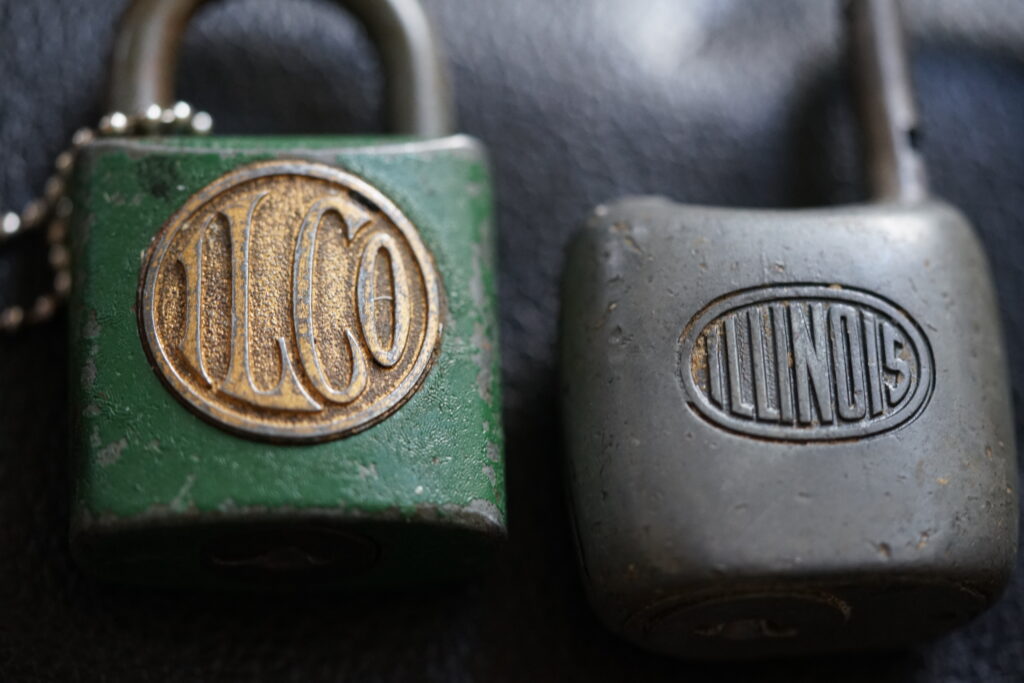 ILLINOISILCO USA Chicago Padlock Vorhangschloss Arthur Bühl Arthurmeisters Jukebox im Hasenstübchen Pointer Sisters Slow Hand
