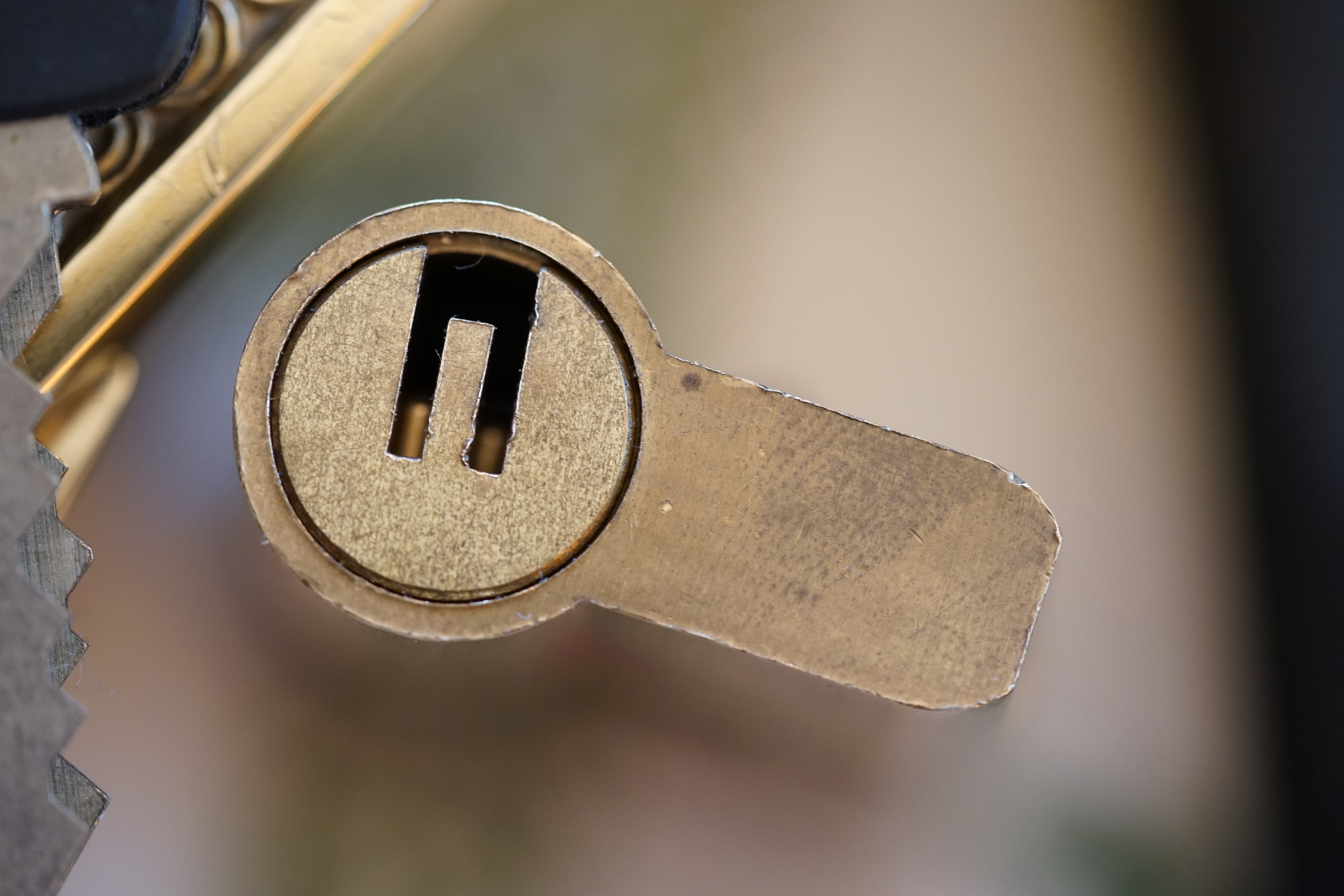 JIS Zylinderschloss offen abierto open offe aperto Schlüssel Arthurmeister Adler Lockpicking Master of the Universe Wired