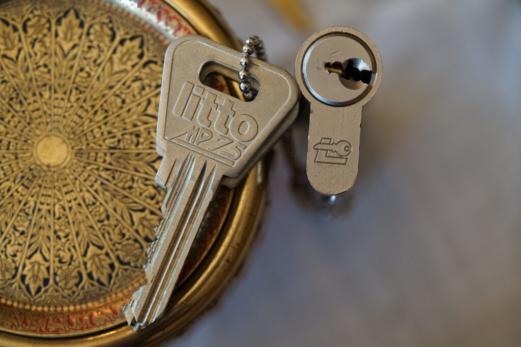 LITTO Cylindar offen open Arthur Andreas Bühl Arthurmeister Lockpicking Master of the Universe Wired