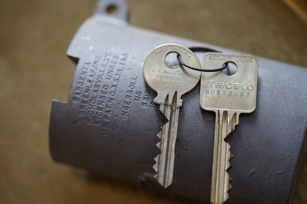 US Military Sargent & Greenleaf Inc. Nicholasvillr K.Y. Licensed U.S. Patent Army Lockpicking Arthur Bühl High Security
