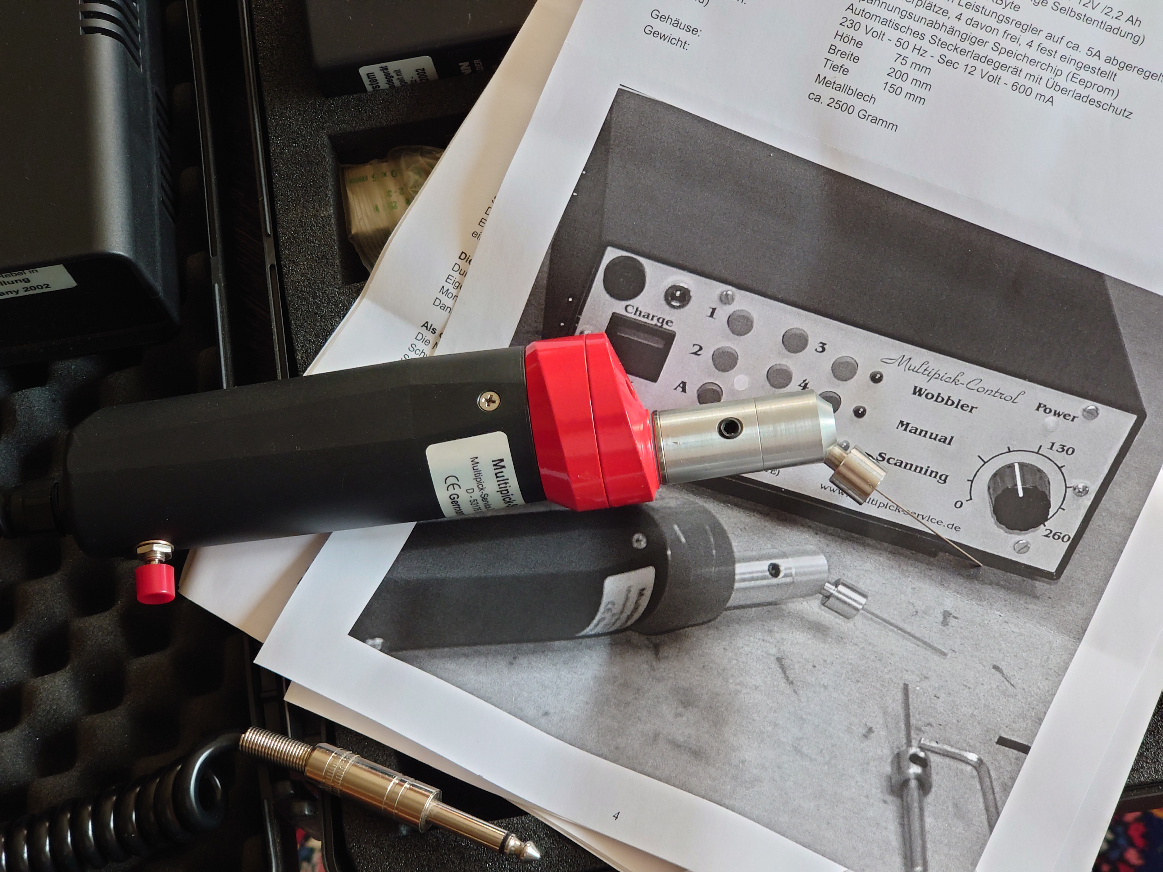 SEO Bühl Wappen Bühl. Arthur Andreas Bühl. Der Sympathieträger ist in Stuttgart, Baden - Württemberg geboren. Der Detektiv lebt in HAM. H1 Text der SEO schreibt: 𝔄𝔯𝔱𝔥𝔲𝔯 𝔅ü𝔥𝔩, 𝔄𝔯𝔱𝔥𝔲𝔯𝔪𝔢𝔦𝔰𝔱𝔢𝔯® Bühl, Arthur, Jahrgang 1961, Made in Germany, Detektiv or Private Investigator how Mr. Smitz from the PLAYBOY, Beverly Hills, say`s. Yes Mr. Smitz i will send you the Photo Arthurmeister`s F 1, Jacket for your LeporelloUS. to your E - Mail Mr.Smitz@Mr.Smitz.us. Ok, Mr. Smitz. Mr. Smitz do you know what Google Earth is ? Take BÜHL Arthur, only by Google Earth, you know ? have done it ? Yes Google will show you my Panel superfast. Cool, Arthurmeister, cool. Yes Mr. Smitz, this can i do for you too ! Yes with SEO. Yes, yes, i have Arkadasch erklärt, sein Erikli pasta is not so genial. Der beste Zwetschgenkuchen, you know plum tart, is from the Stadt Bühl. Not laughing in the USA. Bühl is a City like my Name. And the People in this City called it: Zwetschgendatschi ! you know. This is the world best plumcake. Yes Datschi. Yes, Stadt Bühl is near Baden - Baden, the Casino, you know ! Yes. Baden-Württemberg. You must know there is since 1927 the traditionell Zwetschgenfest. And there ist the Zwetschgenkönigin ! Mr. Smitz, my Ur Ur Ur Ur Grandfather is born in Bühl. My Great Grand Grand Mother where also born in the town Bühl. Their profession was Zwetschgenpicker. Not Lockpicker, Zwetschgen / Plum Picker. And Rüttler. Oh, really ! Yes, Yes. And since this time the name of the family Bühl from the Stadt Bühl is: Yes you know - Buehl. Yes i will give Greetings from you to Mrs. Friede Springer from the Newspaper BILD et. Yes, the Elbphilharmonie is in Betrieb. OH, Mr. Smitz, greeting´s to you from Joe Asbbery, NBA, you know. Tomorrow we will meet us in the Hasenstübchen, our Rabbit Hall. For Lockpicking und Beer. Call you. Parole Emil ! H1 Text der SEO schreibt weiter: 𝔄𝔯𝔱𝔥𝔲𝔯 𝔅ü𝔥𝔩, 𝔄𝔯𝔱𝔥𝔲𝔯𝔪𝔢𝔦𝔰𝔱𝔢𝔯® Herr Arthur Bühl, kritischer Detektiv aus der Hansestadt Hamburg, bereitet sich auf ein Interview mit der BILD et vor. Bei Babsi und Gina in Fuhlsbüttel wird ihm zuvor der Vokuhila geschnitten. Herr Arthur Bühl wurde schon in der BILD et als " Herr der Schlösser " beschrieben. " Ein bisschen Ruhe bitte " schreibt Jan Freitag von der TAZ. Er erwähnt auch eine Mustertür by Wendt. Es wird darin herumgeprökelt. Selbst Arthur Bühl, der weltbeste aus dem Lockpicker Mekka Hamburg, betreibt pures Understatement, weil er sein Schloss in nur 20 Sekunden " geknackt " hat. Charles Graeber von der Wired.com beschreibt in seinem Artikel Master Lock - Pickers do bottle Arthur Bühl " The Master of the Universe ", Arthur Bühl a private Detective of Germany open locks. Bühl`s Fabio - the - Barbarian Look stands out. He wins the Dutch Open and is now Master of the Universe. The people cry: " Arthurmeister ! booms Arthurmeister ". Mark Webber Tobias, the Author of Locks, Safes, and Security, a Police Reverence, say: Arthurmeister, that ist beautyful. " Open ! " sagt Arthurmeister ", offen ist gut, schneller offen ist besser ". " Beer !" Arthurmeister booms back and a new Champion is born. Die Welt berichtet: " Die Kunst, Schlösser ohne Schlüssel zu öffnen ". Vereinsmitbegründer und Vizepräsident Arthur Bühl trägt seine Leidenschaft schon auf der Krawatte. Sie ist rot mit gelben Schlüsseln drauf. Intern wird er ehrfürchtig " Meister Arthur " gerufen. Er hat es zum siebenfachen Deutschen Meister in verschiedenen Disziplinen geschafft. Er pickt seit der Kindheit. Sein erstes Trainingsobjekt war sein Spardosenschloss - Ein klassischer Einstieg… . Die Slate berichtet über Arthur Bühl als Lockpicking Legend. Es gibt einen Artikel Tool for Picking and Decoding by Stasi, CCC, Vortrag Berlin. Amateur Hour berichtet: Arthurmeister has " The Master Touch ". Bei den Kaba Day `s im Europa Park Rust schreibt die Pressebox: auf großes Interesse der Teilnehmer stieß auch die praktische Vorführung von Steffen Wernéry und Arthur Bühl, die gängige mechanische Schließzylinder ohne Schlüssel zerstörungsfrei öffnen. Meist in Sekundenschnelle. Auch die Chemnitzer Zeitung " Freie Presse " hat über das Lockpicking und Arthur Andreas Bühl alias Arthurmeister berichtet. Dwight Perry schreibt: Arthur Bühl has good hands ! In der Philalocksmith wird Arthur Bühl auch als Lockpicking Legend betitelt. Es gibt auch einen Beitrag, 360 Meridianos. In der Datenschleuder, CCC, wurde über ihn als Sympathieträger berichtet. Veröffentlicht unter dem verifizierten Linkedin Profil Arthur Bühl, Arthurmeister, Xing, Google Panel, Twitter X. In der Vitrine von Arthur Andreas Bühl, Arthurmeister® sind Schlösser, Padlocks, von ABUS, BKS, CES, DOM, EVVA, Assa Abloy, Z Ikon, Kaba, Keso, ASSA, Winkhaus, Wilka, Trelock, Schmelting, Bode Panzer, Ancor Las, Drumm Geminy, Xylock, SEA, Medeco, Mul-T-Lock, Cut away, ABUS Granit, Pfaffenhain, E*S, ESS, Nemef, BAB, Babelsberg, Stasi, Diskus, WMF, Tesa, Noch, Vachette, Cisa, Wally, Rielda, Mottura, Viro, FAI, GeGe, Fichet, Bode Panzer, Tresor, Bramah, Protector, Braun`s Patent, Walomatus, Arolds, Combination Lock, Yale, Master, American Lock, Tubular, China, Indien, Aligarh, Nepal, Thailand, Zahlenschlösser, Himmelsschlüssel und noch vieles mehr, vorhanden. Alle Schliesszylinder sind Übungsmaterial für das Lockpicking. Schlagschlüssel und so vieles mehr, sind auch dabei. Auch der Sputnik. Verschlagwortet mit: ♥ Vokuhila, Friseur ♥ Schwäbischer Hengst, Zwetschgen Heini, Bühl er, Zwetschge, Google Earth, Mittelpunkt der Welt, Martinameisterin, Cartomanze, Scholischek, " HIGH NOON ! ". ♥ Parole Emil ! SEO SH Bühl Wappen 𝔄𝔯𝔱𝔥𝔲𝔯 𝔅ü𝔥𝔩, 𝔄𝔯𝔱𝔥𝔲𝔯𝔪𝔢𝔦𝔰𝔱𝔢𝔯® ♥ Bühl, Arthur, Jahrgang 1961, Made in Germany, Detektiv or Private Investigator how Mr. Smitz from the PLAYBOY, Beverly Hills, say`s. Yes Mr. Smitz i will send you the Photo Arthurmeister`s F1, Jacket for your LeporelloUS. to your E - Mail Mr.Smitz@Mr.Smitz.us. Ok, Mr. Smitz. Mr. Smitz do you know what Google Earth is ? Take BÜHL Arthur, only by Google Earth, you know ? have done it ? Yes Google will show you my Panel superfast. Cool, Arthurmeister, cool. Yes Mr. Smitz, this can i do for you too ! Yes with SEO. Yes, yes, i have Arkadasch erklärt, sein Erikli pasta is not so genial. Der beste Zwetschgenkuchen, you know plum tart, is from the Stadt Bühl. Not laughing in the USA. Bühl is a City like my Name. And the People in this City called it: Zwetschgendatschi ! you know. This is the world best plumcake. Yes Datschi ! Yes, Stadt Bühl is near Baden - Baden, the Casino, you know ! Yes. Baden-Württemberg. You must know there is since 1927 the traditionell Zwetschgenfest. And there ist the Zwetschgenkönigin ! Mr. Smitz, my Ur Ur Ur Ur Grandfather is born in Bühl. My Great Grand Grand Mother where also born in the town Bühl. Their profession was Zwetschgenpicker. Not Lockpicker, Zwetschgen / Plum Picker. And Rüttler. Oh, really ! Yes, Yes. And since this time the name of the family Bühl from the Stadt Bühl is: Yes you know - Buehl. Yes i will give Greetings from you to Mrs. Friede Springer from the Newspaper BILD et. Yes, the Elbphilharmonie is in Betrieb. OH, Mr.Smitz, greeting´s to you from Joe Asbbery, NBA, you know. Tomorrow we will meet us in the Hasenstübchen, our Rabbit Hall. For Lockpicking und Beer. Call you. Parole Emil ! Not E-Mail. Provided by www.Arthur-Bühl.de and www.Arthurmeister.de Verschlagwortet mit: ♥ Vokuhila, Friseur ♥ Schwäbischer Hengst, Zwetschgen Heini, Bühl er, Zwetschge, Google Earth, Mittelpunkt der Welt, Martinameisterin, Cartomanze, Scholischek, " HIGH NOON ! ". ♥ Parole Emil ! Veröffentlicht unter dem verifizierten Linkedin Profil Arthur Bühl, Hamburg, Xing, Google Panel, Twitter X. Wordpress spricht über die KI: SEO Text Bühl, Double Brain® Pornomeister@Pornomeister.de ♥ 𝔄𝔯𝔱𝔥𝔲𝔯 𝔅ü𝔥𝔩, 𝔄𝔯𝔱𝔥𝔲𝔯𝔪𝔢𝔦𝔰𝔱𝔢𝔯® Arthur Andreas Bühl, Made in Germany, born 1961, ist mehrfacher Deutscher Meister im Lockpicking. In dem Magazin WIRED wird er als " Master of the Universe " betitelt. Im Hasenstübchen stellt er seinen Leporello " Der Aufmacher ", vor und telefoniert mit Mr. Smitz, Beverly Hills from the News Paper PLAYBOY, USA. No, Mr. Smitz, the E - Mail is not Parole Emil, the E - Mail is called: PAROLE E-Mail.com. Mr. Smitz is laughing ! Take the romantic move. Yes, Mr. Smitz, with every beat of your heart. You know Engelbert ? Mr. Humperdinck ! This is the favorite song from Friede Springer from the BILD et, You know ? Arthurmeister`s Jukebox, YouTube, spielt Pointer Sisters: Slow Hand. Der Noagerlzutzler, der Scholischek und Raucher am Stammtisch können keine Padlocks öffnen. Deshalb müssen diese Spitzbuben an den Tresen. Die Glocke wird geläutet. Arthurmeister brüllt " OFFEN " ! Die Jukebox spielt jetzt Ina Müller - Dörp Reggae. Arthurmeister und Joe Asberry, der alte Basketballer von der NBA, stoßen miteinander an. Stößchen ! Stößchen schreit Martinameisterin. Santa Maria ! Tante Martina ! Mittlerweile spielt in der Jukebox Engelbert: A man without love. Die Stimmung steigt. Die KI in der Jukebox, der Rock - Ola, spielt nacheinander: Joy Flemming, Ata Canani, Deutsche Freunde, natürlich auch Cem Karaca und die Kanaken, Mein deutscher Freund, Alle Menschen dieser Erde. Nina Hagen spielt African Reggae, UB 40 - spielt Kingston Town. Jan Delay ist mit Irgendwie, Irgendwo, Irgendwann, Live und die BeeGees mit How deep is your love, dabei. Eddy Holman, Hey there lonely girl, bei Pink Floyd und bei den The Doors, Riders on the Storm tanzen die Gäste. Heike I drückt Harold Melvin & the Blue Notes This love I lost. T.S.O.P. The Sound Of Philadelphia und Hildegard Knef mit - Der alte Wolf, bringen die Menge zum kochen. Pelle dröhnt: Marmor Stein und Eisen bricht. Die Affen rasen durch den Wald. Die Five Tops: Warte auf das Glück, Kenny Rogers - You decorated my life, Reinhard Fendrich - Strada del sole, Sammy Davis jr. mit Mr. Bojangles live in Germany und Teddy Pendergrass - Turn off the lights sowie Julio Iglesias mit Diana Ross - All of you, bringt die Meute weiter zum toben. Die Polizei drückt Empire of the Sun - We are the people. Helen Ready singt Angie Baby. Bei Element of Crime steigert sich die Ekstase vom Mittelpunkt der Welt über die Straßenbahn des Todes zu Am Ende denk ich immer nur an Dich. Die Love Story - Andy Williams, ABBA mit Hasta Manana, runden die Sache ab. Hannenberger schmeißt bei Roger Whittaker - Abschied ist ein scharfes Schwert, alle RAUS ! Morgen ist 11 Uhr High NOON ! Dänen lügen nicht. ♥ Verschlagwortet mit: Arthur Bühl. Arthurmeister® Arthur ♥ Schwäbischer Hengst, Buhl. Zwetschgen Heini, Artur, Buehl er, Zwetschge, Made in Germany, Born 1961, Sympathieträger, Google Earth, Mittelpunkt der Welt, Pflaumen, Arkadasch, Datschi, ♥ Martinameisterin, Cartomanze, Scholischek, " HIGH NOON ! ", Vokuhila. ♥ Parole Emil !