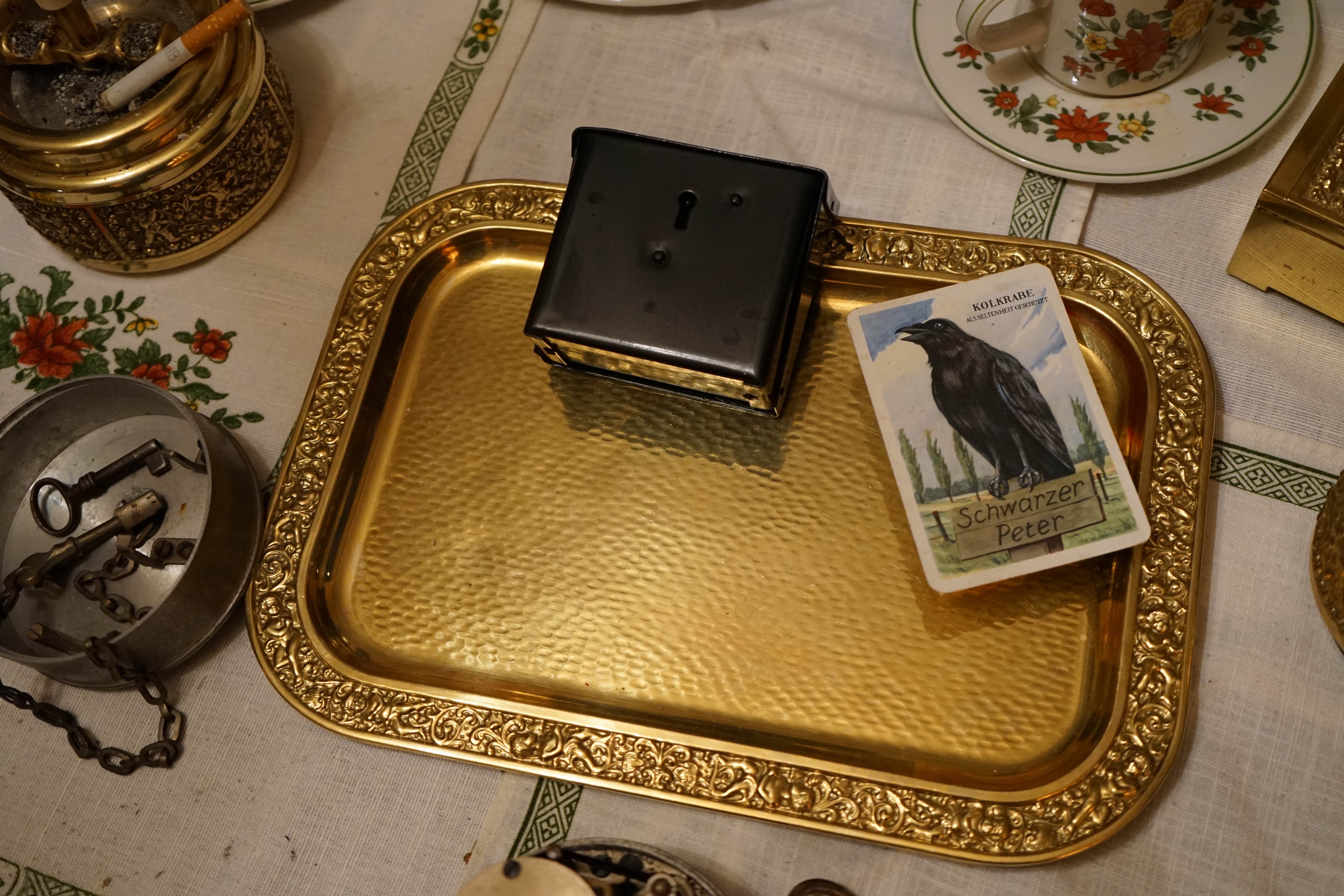 SEO JOE ASBERRY Hey Joe " Asberry ", ruft F 1 Rudi vom Tresen, Prost und Stößchen ruft Heike III zum Stammtisch. Die Jukebox spielt in voller Lautstärke Mr. Bojangles. Arthurmeister, der Sympathieträger hat bay the way mit einem ABUS Padlock Joe`s Michael Air Jordan`s Basketball bag gesichert ! Auch der Michael Jordan mußte hier im Hasenstübchen das Basketball bouncing Verbot akzeptieren. Formel 1 Rudi schreit: Bouncing darf und kann hier nur ein Michael Schumacher. Die Cartomanze meint, ein Ralf Schumacher auch ! Prost Weizen, Stößchen, Käppchen, ASBERRY !!! Die Jukebox by Youtube spielt " Slow Hand ". Joe, du rascal belehre uns nicht schon wieder. Wir sind hier in der Rabbit Hall and smoking is good for your drunken head. Prosit, Cheer`s, Salute, Gin Gin, altüst, sante` und Viva ! Hoch die Tassen ! Am Tresen läutet die Glocke. Der Rotamint der blinkt. Drei Tage war der JOE krank, jetzt trinkt und raucht er wieder. Gott sei Dank ! Verschlagwortet mit: Arthur Bühl, Detektiv, the dutch open Lockpicking Champion ! From WIRED. ÖFFNUNG OHNE SCHLÜSSEL, Linkedin Joe Asberry, Twitter X. Basket Ball Bouncing Verbot, Arthurmeister, Raucher, Roth - Händle, Stadt Lahr - Bühl, Schwarzwald, Black Forest, Rotkäppchen you know Mr. Smitz, Sorte Schwäbischerhengst.de is großfruchtig und süss. Buhl er Zwetschge. No, only woman has Pflaumen ♥. Wilhelm Busch ! Verschlagwortet mit: Arthur Bühl, Detektiv, the dutch open Lockpicking Champion ! From WIRED. ÖFFNUNG OHNE SCHLÜSSEL, Linkedin Joe Asberry, Twitter X. Basket Ball Bouncing Verbot, Arthurmeister, Raucher, Roth - Händle, Stadt Lahr - Bühl, Schwarzwald, Black Forest, Rötkäppchen you know Mr. Smitz, Sorte Schwäbischerhengst.de is großfruchtig und süss. Buhl er Zwetschge. No, only woman has Pflaumen ♥. Wilhelm Busch 𝐋𝐞𝐠𝐨 𝐁𝐢𝐥𝐥𝐮𝐧𝐝 𝐋𝐞𝐠𝐨𝐥𝐚𝐧𝐝 𝗩𝗲𝗿𝘀𝗰𝗵𝗹𝗮𝗴𝘄𝗼𝗿𝘁𝗲𝘁 𝗺𝗶𝘁: 𝗔𝗿𝘁𝗵𝘂𝗿 𝗕ü𝗵𝗹, 𝘁𝗵𝗲 𝗗𝘂𝘁𝘀𝗰𝗵 𝗼𝗽𝗲𝗻 𝗟𝗼𝗰𝗸𝗽𝗶𝗰𝗸𝗶𝗻𝗴 𝗖𝗵𝗮𝗺𝗽𝗶𝗼𝗻 ! 𝗙𝗿𝗼𝗺 𝗪𝗜𝗥𝗘𝗗. Ö𝗙𝗙𝗡𝗨𝗡𝗚 𝗢𝗛𝗡𝗘 𝗦𝗖𝗛𝗟Ü𝗦𝗦𝗘𝗟, 𝗟𝗶𝗻𝗸𝗲𝗱𝗶𝗻, 𝗧𝘄𝗶𝘁𝘁𝗲𝗿 𝗫. 𝗟𝗲𝗴𝗼 𝗕𝗶𝗹𝗹𝘂𝗻𝗱 Verschlagwortet mit: Arthur Bühl, the Dutsch open Lockpicking Champion ! From WIRED. ÖFFNUNG OHNE SCHLÜSSEL, Linkedin, Twitter X. 𝔄𝔯𝔱𝔥𝔲𝔯 𝔅ü𝔥𝔩, 𝔄𝔯𝔱𝔥𝔲𝔯𝔪𝔢𝔦𝔰𝔱𝔢𝔯® Verzwetschget mit: ♥ Vokuhila, Friseur ♥ Schwäbischer Hengst, Zwetschgen Heini, Bühl er, Zwetschge, Google Earth, Mittelpunkt der Welt, Martinameisterin, Cartomanze, Scholischek, " HIGH NOON ! ". ♥ Parole Emil ! SEO LOTTO 𝔄𝔯𝔱𝔥𝔲𝔯 𝔅ü𝔥𝔩, 𝔄𝔯𝔱𝔥𝔲𝔯𝔪𝔢𝔦𝔰𝔱𝔢𝔯® Verschlagwortet mit: Arthur Bühl, Arthurmeister® Arthur ♥ Schwäbischer Hengst, Buhl, Zwetschgen Heini, Artur, Buehl er, Zwetschge, Made in Germany, Born 1961, Sympathieträger, Google Earth, Mittelpunkt der Welt, Pflaumen, Arkadasch, Datschi, ♥ Martinameisterin, Cartomanze, Scholischek, " HIGH NOON ! ", ♥ ♥ Vokuhila ♥ Parole Emil ! SEO Bühl Zwetschge ♥ 𝔄𝔯𝔱𝔥𝔲𝔯 𝔅ü𝔥𝔩, 𝔄𝔯𝔱𝔥𝔲𝔯𝔪𝔢𝔦𝔰𝔱𝔢𝔯® 𝗩𝗲𝗿𝘇𝘄𝗲𝘁𝘀𝗰𝗵𝗴𝗲𝘁 𝗺𝗶𝘁: 𝔄𝔯𝔱𝔥𝔲𝔯 𝔅ü𝔥𝔩, 𝗔𝗿𝘁𝗵𝘂𝗿𝗺𝗲𝗶𝘀𝘁𝗲𝗿, 𝗥𝗮𝘂𝗰𝗵𝗲𝗿, 𝗥𝗼𝘁𝗵 - 𝗛ä𝗻𝗱𝗹𝗲, 𝗦𝘁𝗮𝗱𝘁 𝗟𝗮𝗵𝗿 - 𝗕ü𝗵𝗹, 𝗦𝗰𝗵𝘄𝗮𝗿𝘇𝘄𝗮𝗹𝗱, 𝗕𝗹𝗮𝗰𝗸𝗳𝗼𝗿𝗲𝘀𝘁, 𝗥𝗼𝘁𝗸ä𝗽𝗽𝗰𝗵𝗲𝗻 𝘆𝗼𝘂 𝗸𝗻𝗼𝘄 𝗠𝗿. 𝗦𝗺𝗶𝘁𝘇, 𝗦𝗼𝗿𝘁𝗲 𝗦𝗰𝗵𝘄ä𝗯𝗶𝘀𝗰𝗵𝗲𝗿𝗵𝗲𝗻𝗴𝘀𝘁.𝗱𝗲 𝗶𝘀 𝗴𝗿𝗼ß𝗳𝗿𝘂𝗰𝗵𝘁𝗶𝗴 𝘂𝗻𝗱 𝘀ü𝘀𝘀. ♥ 𝗡𝗼, 𝗼𝗻𝗹𝘆 𝘄𝗼𝗺𝗮𝗻 𝗵𝗮𝘀 𝗣𝗳𝗹𝗮𝘂𝗺𝗲𝗻 ♥ 𝗞𝗹𝗲𝗶𝗻𝘁𝗶𝗲𝗿𝘇ü𝗰𝗵𝘁𝗲𝗿𝘃𝗲𝗿𝗲𝗶𝗻. 𝗗𝗶𝗲 𝗘 - 𝗠𝗮𝗶𝗹 𝗹𝗮𝘂𝘁𝗲𝘁: 𝗔𝗿𝘁𝗵𝘂𝗿𝗺𝗲𝗶𝘀𝘁𝗲𝗿@𝗔𝗿𝘁𝗵𝘂𝗿𝗺𝗲𝗶𝘀𝘁𝗲𝗿.𝗱𝗲 𝗗𝗶𝗲 𝗘 - 𝗠𝗮𝗶𝗹 𝗹𝗮𝘂𝘁𝗲𝘁: 𝗔𝗿𝘁𝗵𝘂𝗿𝗔𝗻𝗱𝗿𝗲𝗮𝘀𝗕𝘂𝗲𝗵𝗹@𝗔𝗿𝘁𝗵𝘂𝗿𝗔𝗻𝗱𝗿𝗲𝗮𝘀𝗕𝘂𝗲𝗵𝗹.𝗱𝗲 Verschlagwortet mit Bühl er Zwetschge, Zwetschgenhengst, Pflaume, plum, Erikli, prugna torta, Datschi, süss. ♥ Zwetschgen Heini verschlagwortet mit: ♥ Vokuhila, Friseur ♥ Schwäbischer Hengst, Zwetschgen Heini, Bühl er, Zwetschge, Google Earth, Mittelpunkt der Welt, Martinameisterin, Cartomanze, Scholischek, " HIGH NOON ! ". ♥ Parole Emil ! 𝔄𝔯𝔱𝔥𝔲𝔯 𝔅ü𝔥𝔩, 𝔄𝔯𝔱𝔥𝔲𝔯𝔪𝔢𝔦𝔰𝔱𝔢𝔯® In der Vitrine von Arthur Andreas Bühl, Arthurmeister sind Schlösser, Padlocks, von ABUS, BKS, CES, DOM, EVVA, Assa Abloy, Z Ikon, Kaba, Keso, ASSA, Winkhaus, Wilka, Trelock, Schmelting, Bode Panzer, Ancor Las, Drumm Geminy, Xylock, SEA, Medeco, Mul-T-Lock, Cut away, ABUS Granit, Pfaffenhain, E*S, ESS, Nemef, BAB, Babelsberg, Stasi, Diskus, WMF, Tesa, Vachette, Cisa, Wally, Rielda, Mottura, Viro, FAI, GeGe, Fichet, Bode Panzer, Tresor, Bramah, Protector, Braun`s Patent, Walomatus, Arolds, Combination Lock, Yale, Master, American Lock, Tubular, China, Indien, Aligarh, Nepal, Thailand, Zahlenschlösser, Himmelsschlüssel und noch vieles mehr, vorhanden. Alle Schliesszylinder sind Übungsmaterial für das Lockpicking. Schlagschlüssel sind auch dabei. Das Trabbi Tool, Stasi, natürlich auch. Verschlagwortet mit Buehl, Buhl, Rotkäppchen, Zwetschgenhengst, Zwetschge SEO Jahrgang 1961 Verschlagwortet mit: Arthur Bühl, Arthurmeister® Arthur ♥ Schwäbischer Hengst, Buhl, Zwetschgen Heini, Artur, Buehl er, Zwetschge, Made in Germany, Born 1961, Sympathieträger, Google Earth, Mittelpunkt der Welt, Pflaumen, Arkadasch, Datschi, ♥ Martinameisterin, Cartomanze, Scholischek, " HIGH NOON ! ", ♥ ♥ Vokuhila ♥ Parole Emil ! SEO Vitrine Alternativtext: ♥ 𝔄𝔯𝔱𝔥𝔲𝔯 𝔅ü𝔥𝔩, 𝔄𝔯𝔱𝔥𝔲𝔯𝔪𝔢𝔦𝔰𝔱𝔢𝔯®