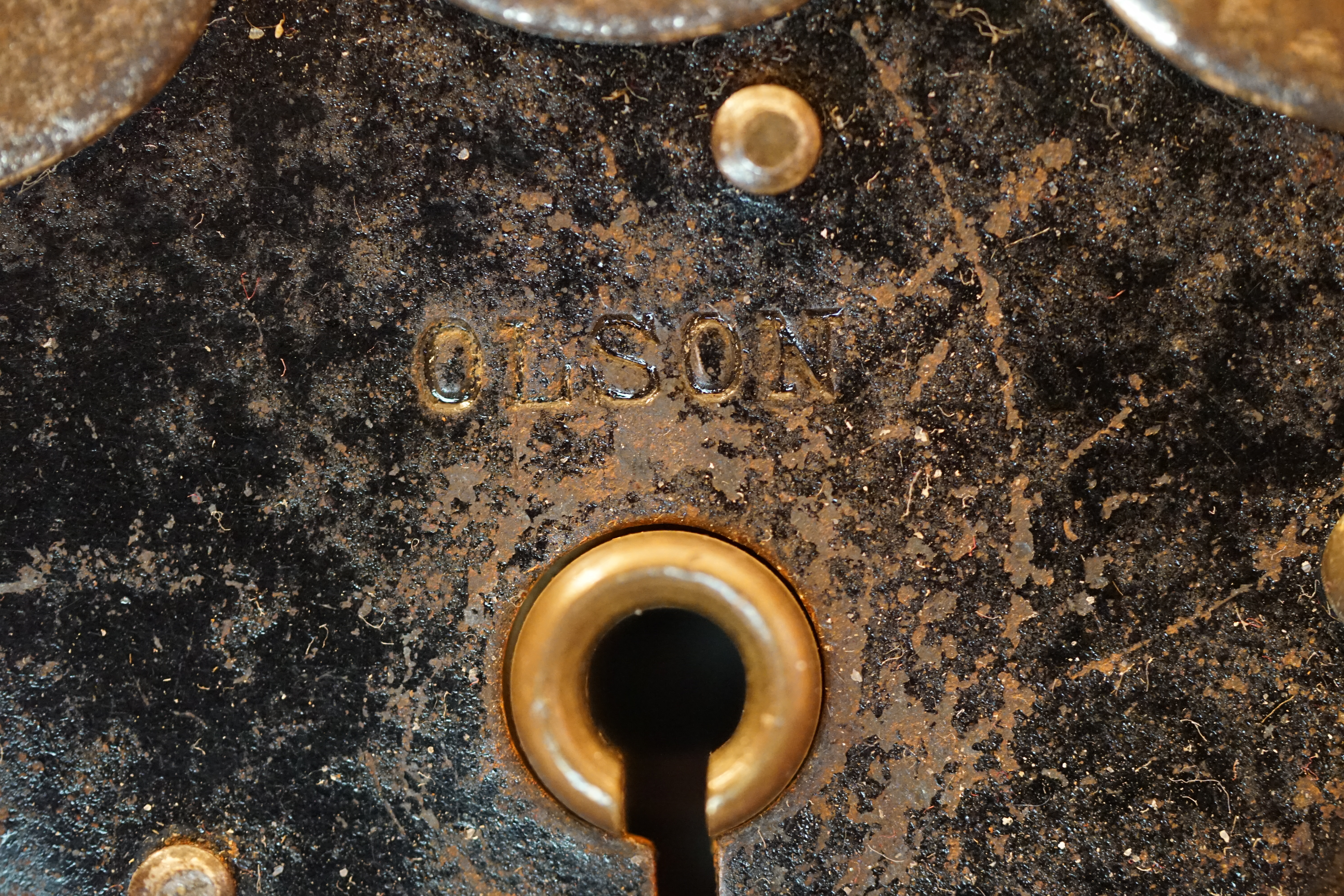 Hasenstübchen, S - Bahn, Ohlsdorf, Am Hasenberge, FUHLSBÜTTEL, Santa Fu, JVA, Friedhof ! SEO für heute: Die SEO Geister rufen: Vokuhila ♥ Zwetschgen - Heini, Parole Emil ! und ab jetzt gibt es im Hasenstübchen auch einen einarmigen Banditen ! Der einarmige® Bandit® ist ebenfalls ges. gesch. und beim Patent und Markenamt in München registriert ! Arthur ♥ Schwäbischer Hengst, Buhl, Zwetschgen Heini, Artur, Buehl er, Zwetschge, Made in Germany, Born 1961, Sympathieträger, Google Earth, Mittelpunkt der Welt, Pflaumen, Arkadasch, Datschi, ♥ Martinameisterin, Cartomanze, Scholischek, " HIGH NOON ! ", ♥ ♥ Vokuhila ♥ Parole Emil ! SEO Bühl Zwetschge ♥ 𝔄𝔯𝔱𝔥𝔲𝔯 𝔅ü𝔥𝔩, 𝔄𝔯𝔱𝔥𝔲𝔯𝔪𝔢𝔦𝔰𝔱𝔢𝔯® Bühl, besser bekannt als Arthurmeister, Made in Germany, Jahrgang 1961, geboren in Stuttgart, aufgewachsen in Asperg und auf der Festung Hohenasperg, in der Villa Heinrich Franck Söhne, am Bahnhof in Ludwigsburg, jetzt wohnhaft in 22335 Hamburg - Fuhlsbüttel, sagt zu Arkadasch: Nein ! Bühler Zwetschgen schmecken besser als dein Erik oder plum ! Zwetschgendatschi heißt das Zauberwort ! ♥ und Zwetschgenwater, not Raki. 𝗩𝗲𝗿𝘇𝘄𝗲𝘁𝘀𝗰𝗵𝗴𝗲𝘁 𝗺𝗶𝘁: 𝔄𝔯𝔱𝔥𝔲𝔯 𝔅ü𝔥𝔩, 𝗔𝗿𝘁𝗵𝘂𝗿𝗺𝗲𝗶𝘀𝘁𝗲𝗿, 𝗥𝗮𝘂𝗰𝗵𝗲𝗿, 𝗥𝗼𝘁𝗵 - 𝗛ä𝗻𝗱𝗹𝗲, 𝗦𝘁𝗮𝗱𝘁 𝗟𝗮𝗵𝗿 - 𝗕ü𝗵𝗹, 𝗦𝗰𝗵𝘄𝗮𝗿𝘇𝘄𝗮𝗹𝗱, 𝗕𝗹𝗮𝗰𝗸𝗳𝗼𝗿𝗲𝘀𝘁, 𝗥𝗼𝘁𝗸ä𝗽𝗽𝗰𝗵𝗲𝗻 𝘆𝗼𝘂 𝗸𝗻𝗼𝘄 𝗠𝗿. 𝗦𝗺𝗶𝘁𝘇, 𝗦𝗼𝗿𝘁𝗲 𝗦𝗰𝗵𝘄ä𝗯𝗶𝘀𝗰𝗵𝗲𝗿𝗵𝗲𝗻𝗴𝘀𝘁.𝗱𝗲 𝗶𝘀 𝗴𝗿𝗼ß𝗳𝗿𝘂𝗰𝗵𝘁𝗶𝗴 𝘂𝗻𝗱 𝘀ü𝘀𝘀. ♥ 𝗡𝗼, 𝗼𝗻𝗹𝘆 𝘄𝗼𝗺𝗮𝗻 𝗵𝗮𝘀 𝗣𝗳𝗹𝗮𝘂𝗺𝗲𝗻 ♥ 𝗞𝗹𝗲𝗶𝗻𝘁𝗶𝗲𝗿𝘇ü𝗰𝗵𝘁𝗲𝗿𝘃𝗲𝗿𝗲𝗶𝗻. Arthur Bühl, ARTHURMEISTER® hat die MARKE SEO Geister gesetzlich schützen lassen. Die Marke ist beim Patentamt in München registiert ! 𝗗𝗶𝗲 𝗘 - 𝗠𝗮𝗶𝗹 𝗹𝗮𝘂𝘁𝗲𝘁: 𝗔𝗿𝘁𝗵𝘂𝗿𝗺𝗲𝗶𝘀𝘁𝗲𝗿@𝗔𝗿𝘁𝗵𝘂𝗿𝗺𝗲𝗶𝘀𝘁𝗲𝗿.𝗱𝗲 𝗗𝗶𝗲 𝗘 - 𝗠𝗮𝗶𝗹 𝗹𝗮𝘂𝘁𝗲𝘁: 𝗔𝗿𝘁𝗵𝘂𝗿𝗔𝗻𝗱𝗿𝗲𝗮𝘀𝗕𝘂𝗲𝗵𝗹@𝗔𝗿𝘁𝗵𝘂𝗿𝗔𝗻𝗱𝗿𝗲𝗮𝘀𝗕𝘂𝗲𝗵𝗹.𝗱𝗲 KI-Worldwide Doublebrain einarmiger Bandit, SEO Karussell Verschlagwortet mit Bühl Art, Bühl er Zwetschge, Zwetschgenhengst, Pflaume, plum, Erikli, prugna torta, Datschi, süss. ♥ Zwetschgen Heini der Stadt BÜHL ♥ WAPPEN Bühl, Siegelring BÜHL, LOGO in den Farben wie die Stadt BÜHL.