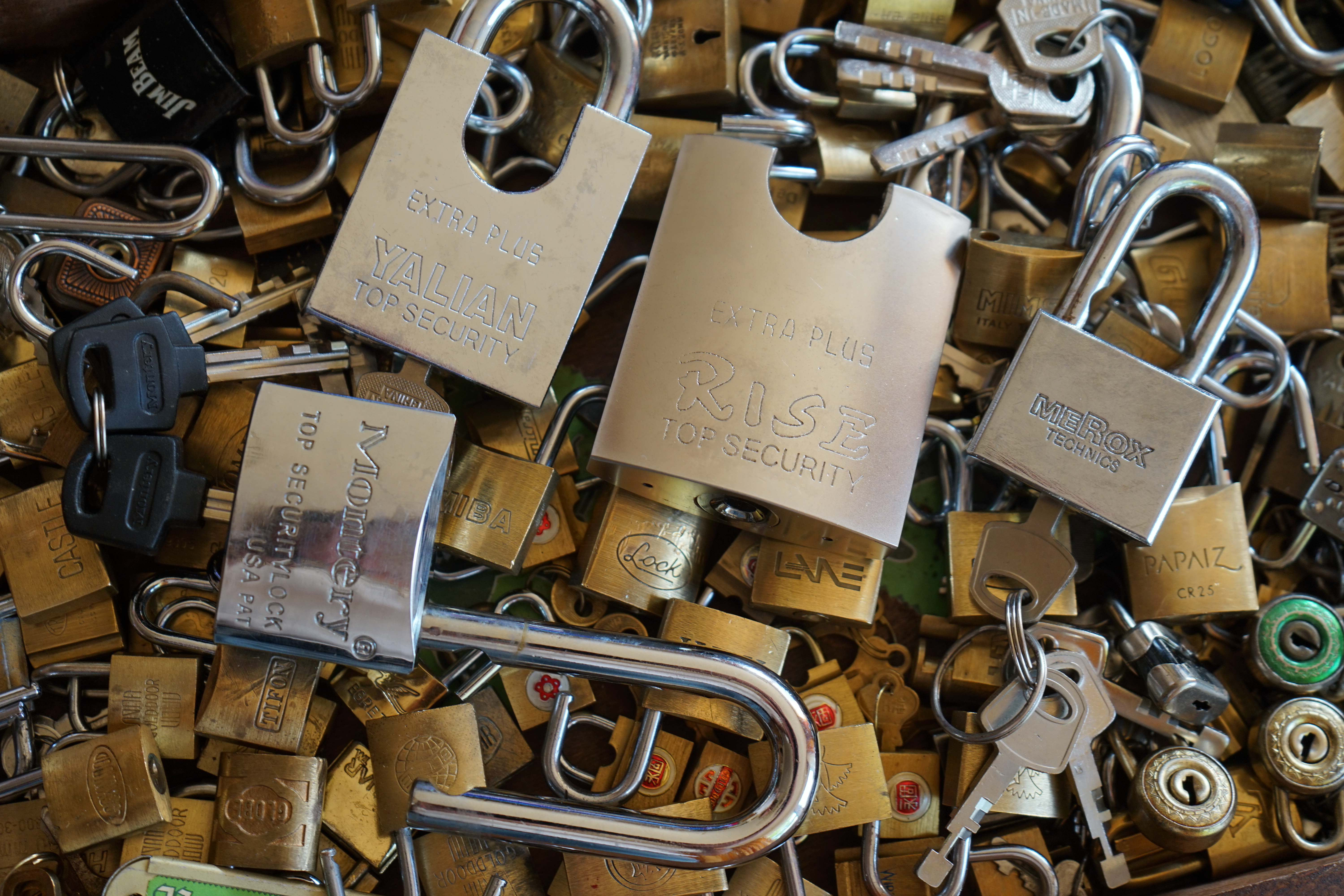 Montery Lane HEWY MIMS Lock HLH Yalian Merox ABUS BKS Padlock Key Arthur Bühl Arthurmeister Detektiv Lockpicking HAM