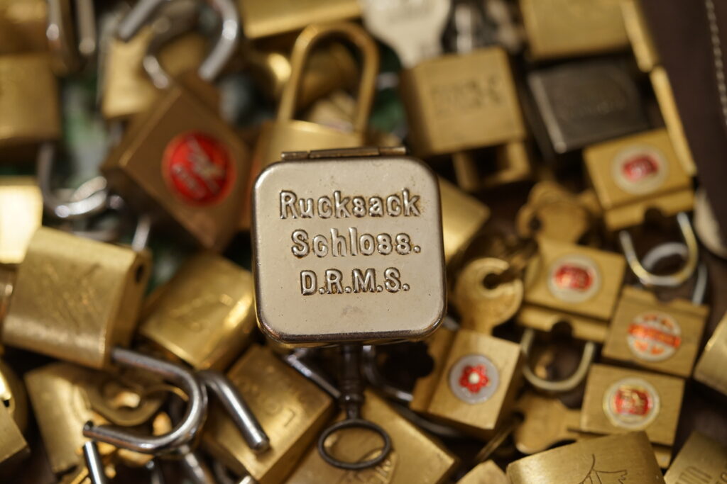 Rucksack Schloss DRGM Arthurmeister Lockpicking Der Aufmacher Jukebox Hasenstübchen Santa Fu Ohlsdorf Hollywood