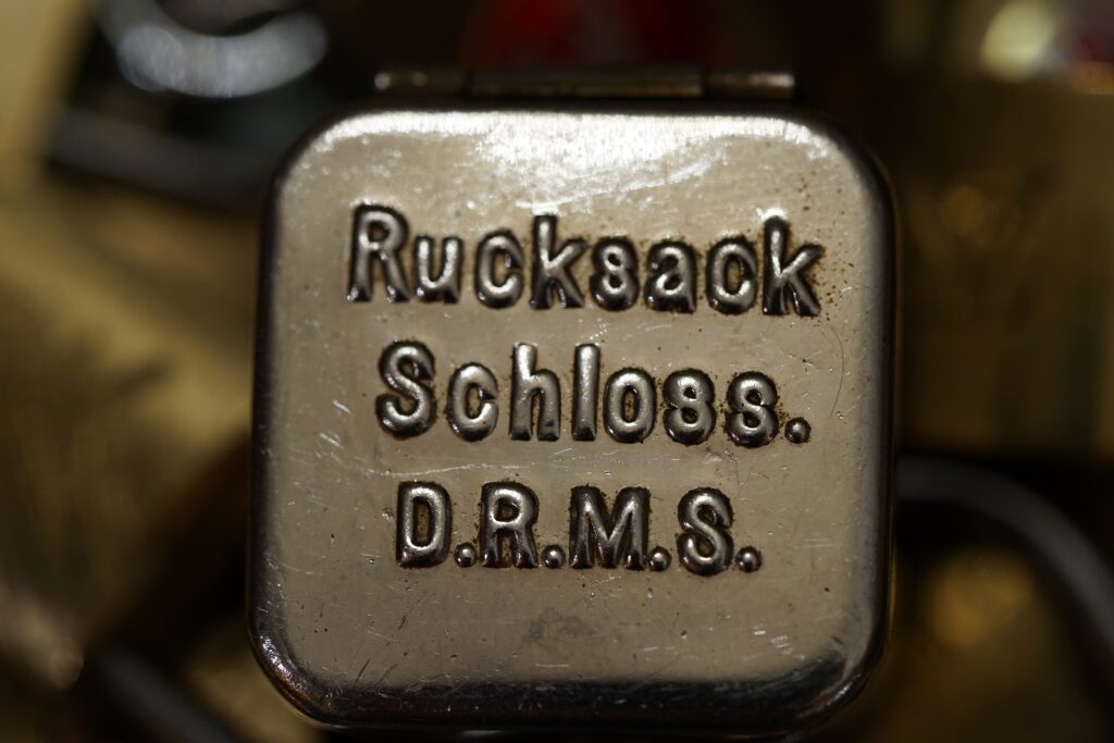 Rucksack Schloss DRGM Arthurmeister Lockpicking Der Aufmacher Jukebox Hasenstübchen Santa Fu Ohlsdorf Hollywood Slow Hand Sympathieträger