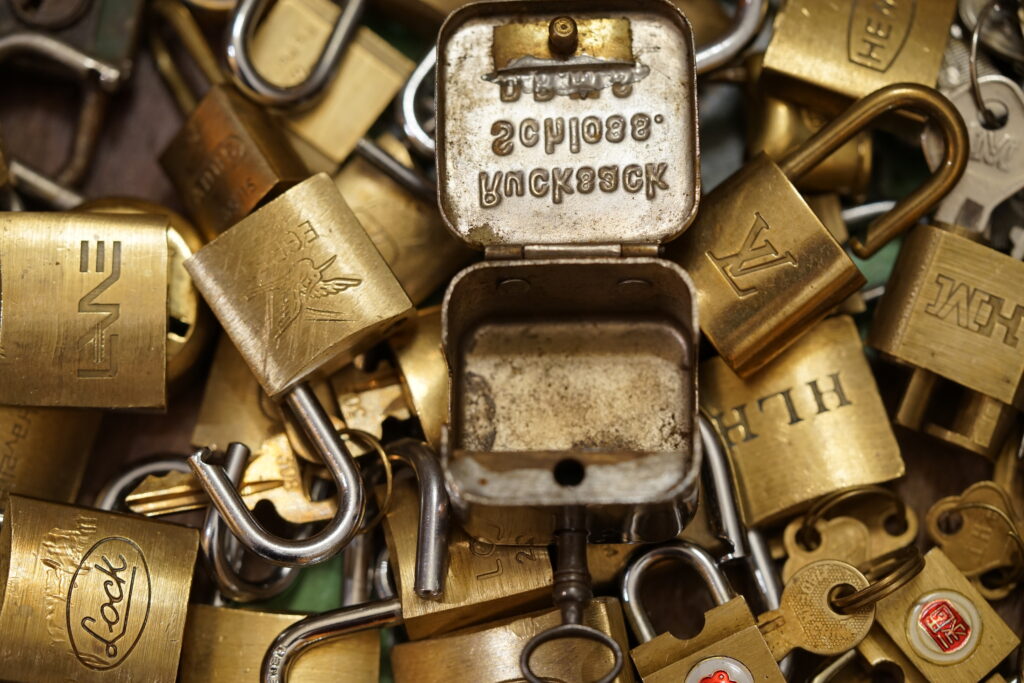 HLH Lock ABUS EGRET LANE Rucksack Schloss DRGM Arthurmeister Lockpicking Der Aufmacher Jukebox Hasenstübchen Santa Fu Ohlsdorf Hollywood offen