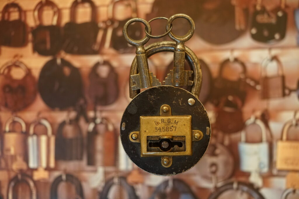 DRGB 345857 alt antik Padlock Arthur Bühl Arthurmeister Lockpicking Master of the Universe Wired