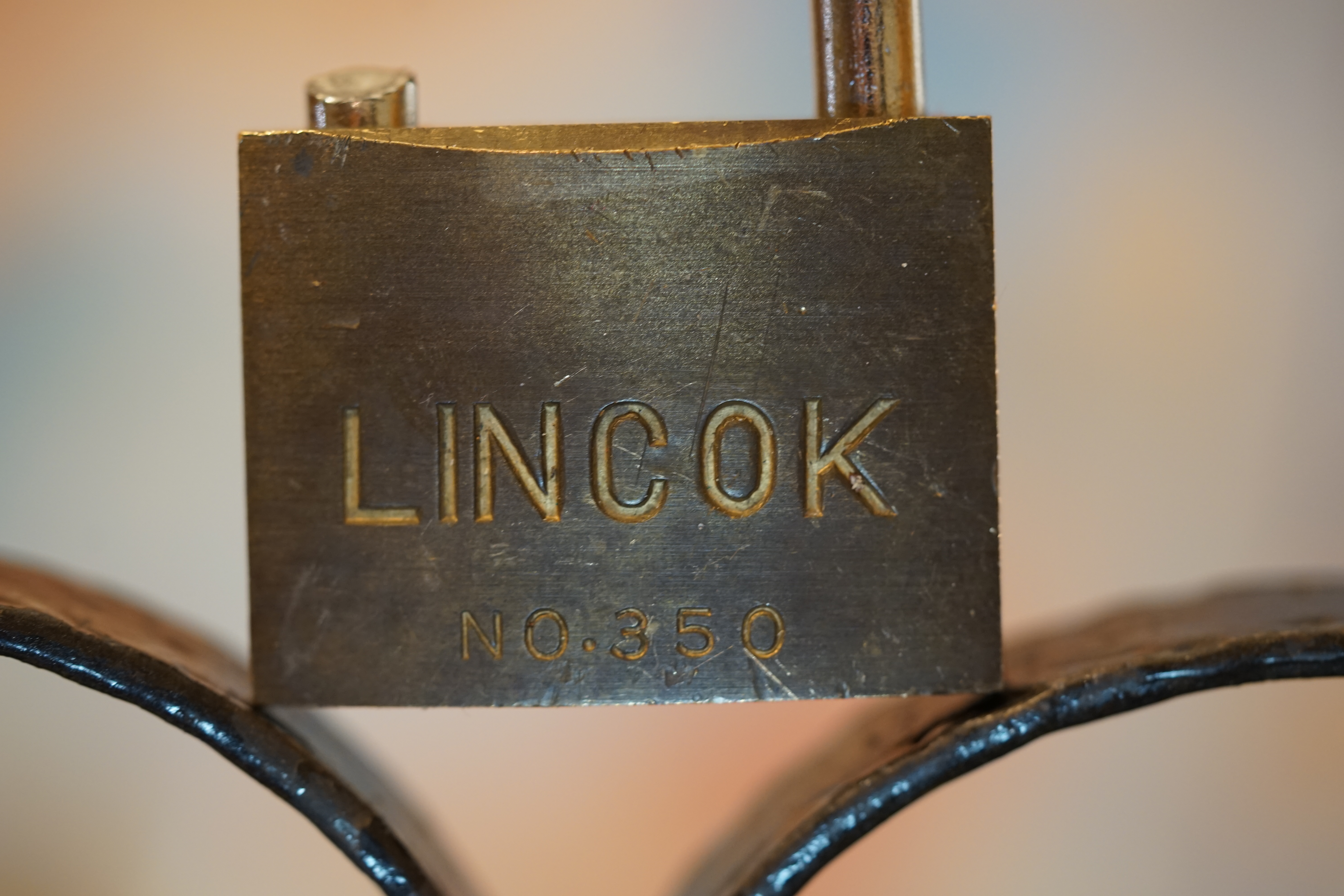 Lincok No. 350 Vorhangschloss Schlüsseldienst kaputt gebrochen Sicherheit Arthur Bühl Arthurmeister Lockpicking Master of the Universe Wired